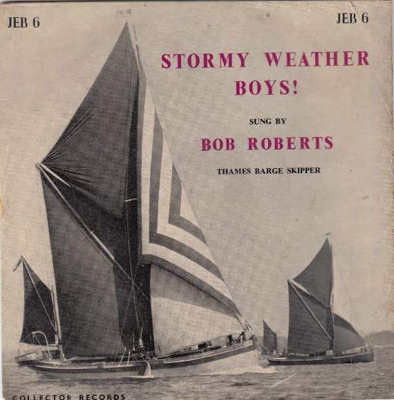 ・アーティスト Bob Roberts ・タイトル Stormy Weather Boys! ・レーベル・型番 Collector Records JEB6 ・フォーマット 7インチレコード ・コンディション(盤) 良い (VG+) ・コンディション(ジャケット) プレインカバー（元ジャケット／カバー無し） ・コンディション(帯) オビなし ・特記事項 【レーベルに書き込み】 サンプル画像です。実際の商品の画像ではありません 商品写真はバーコード/カタログ番号に対応したサンプル画像ですので、お送りする商品の画像ではありません。帯やライナーなどの付属品は、特記事項に記載されている場合のみ含まれます。プロモやカラーレコードなどの仕様についても、該当する場合のみ特記事項に記載しています。 【ご購入前に必ずご確認ください】 ・本店サイト(www.recordcity.jp)とは価格、送料が違います ・本店サイト、その他支店のオーダーとは同梱発送できません ・注文確定後に別の注文を頂いた場合、注文同士の同梱は致しかねます。 ・別倉庫から発送しているため、店頭受け渡しは対応しておりません ・一部商品は他の通販サイトでも販売しているため、ご注文のタイミングによっては商品のご用意ができない場合がございます。 ・土日祝日はお休みです 金曜・祝前日9時以降のご連絡またはご入金は、返答または発送が週明け・祝日明けに順次対応となります。 ・ご購入後のキャンセル不可 ご購入後のキャンセルはいかなる理由においてもお受けできません。ご了承の上、ご購入くださいませ。 ・日本郵便(ゆうパック/ゆうメール)によるお届けになります。 ・中古品であることをご理解ください 当ストアでは中古商品を主に販売しております。中古品であることをご理解の上ご購入ください。また、一部商品はRecordCityオンラインストアで試聴可能です。 ・返品について お客様のご都合による返品は一切承っておりません。 表記の内容と実際の商品に相違がある場合、また針飛び等で返品・返金をご希望される場合は、商品の到着後1週間以内にご連絡ください。商品の返送をこちらで確認後、キャンセル・返金を行います。 コンディションVG以下の商品は返品できません。プレイに影響のない表面のこすれ傷、プレス起因のノイズ盤は返品の対象外です。 【コンディション表記】 ・ほぼ新品(M-)(Like New) 完全な新品。未使用。当店ではほぼ使用しません ・非常に良い(EX)(Excellent) 中古盤として美品な状態。わずかな経年を感じるものの傷みを感じさせない、当店基準で最高の状態 ・良い(VG+)(Very Good Plus) 丁寧に扱われた中古品で、軽い使用感がみられる。 ・可(VG)(Acceptable) 使い込まれた中古品で、「良い」よりもさらに使用感がみられる。 ・悪い(VG-)(Bad) 状態が悪いアイテム。使用の保障はなく、再生不可、針飛び、目立つノイズがあるかもしれない。状態によるクレーム不可。返品不可。 ・非常に悪い(G)(Very Bad) 「悪い」よりさらに状態が悪いアイテム。使用の保障はなく、再生不可、針飛び、目立つノイズがあるかもしれない。状態によるクレーム不可。返品不可。 ・ジャンク(Fair)(Junk/Fair) 割れている、反っている、水ダメージがある、カビ、ジャケットが分離している、ひどい書き込み、ひどい擦れなど最低の状態。使用の保障はなく、再生不可、針飛び、目立つノイズがあるかもしれない。状態によるクレーム不可。返品不可。 ・ジャンク(Poor)(Junk/Poor) 割れている、反っている、水ダメージがある、カビ、ジャケットが分離している、ひどい書き込み、ひどい擦れなど最低の状態。使用の保障はなく、再生不可、針飛び、目立つノイズがあるかもしれない。状態によるクレーム不可。返品不可。