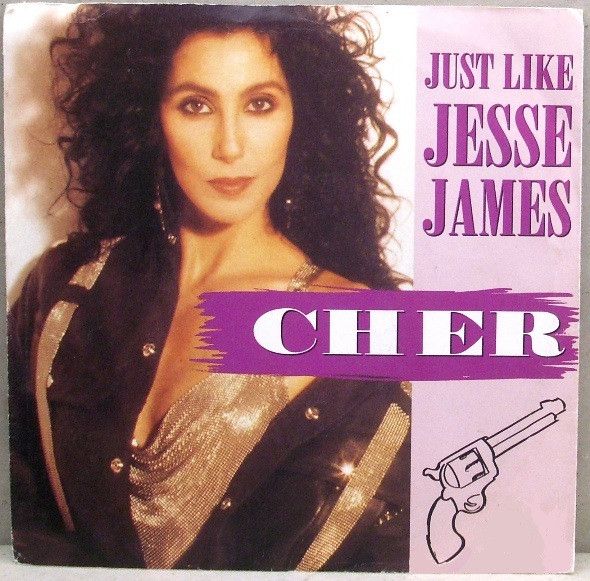 ・アーティスト Cher ・タイトル Just Like Jesse James ・レーベル・型番 Geffen Records, Geffen Records GEF69 ・フォーマット 7インチレコード ・コンディション(盤) 非常に良い(EX) ・コンディション(ジャケット) 良い (VG+) ・コンディション(帯) オビなし ・特記事項 【カバー汚れ】【カバー折れ/しわ】 サンプル画像です。実際の商品の画像ではありません 商品写真はバーコード/カタログ番号に対応したサンプル画像ですので、お送りする商品の画像ではありません。帯やライナーなどの付属品は、特記事項に記載されている場合のみ含まれます。プロモやカラーレコードなどの仕様についても、該当する場合のみ特記事項に記載しています。 【ご購入前に必ずご確認ください】 ・本店サイト(www.recordcity.jp)とは価格、送料が違います ・本店サイト、その他支店のオーダーとは同梱発送できません ・注文確定後に別の注文を頂いた場合、注文同士の同梱は致しかねます。 ・別倉庫から発送しているため、店頭受け渡しは対応しておりません ・一部商品は他の通販サイトでも販売しているため、ご注文のタイミングによっては商品のご用意ができない場合がございます。 ・土日祝日はお休みです 金曜・祝前日9時以降のご連絡またはご入金は、返答または発送が週明け・祝日明けに順次対応となります。 ・ご購入後のキャンセル不可 ご購入後のキャンセルはいかなる理由においてもお受けできません。ご了承の上、ご購入くださいませ。 ・日本郵便(ゆうパック/ゆうメール)によるお届けになります。 ・中古品であることをご理解ください 当ストアでは中古商品を主に販売しております。中古品であることをご理解の上ご購入ください。また、一部商品はRecordCityオンラインストアで試聴可能です。 ・返品について お客様のご都合による返品は一切承っておりません。 表記の内容と実際の商品に相違がある場合、また針飛び等で返品・返金をご希望される場合は、商品の到着後1週間以内にご連絡ください。商品の返送をこちらで確認後、キャンセル・返金を行います。 コンディションVG以下の商品は返品できません。プレイに影響のない表面のこすれ傷、プレス起因のノイズ盤は返品の対象外です。 【コンディション表記】 ・ほぼ新品(M-)(Like New) 完全な新品。未使用。当店ではほぼ使用しません ・非常に良い(EX)(Excellent) 中古盤として美品な状態。わずかな経年を感じるものの傷みを感じさせない、当店基準で最高の状態 ・良い(VG+)(Very Good Plus) 丁寧に扱われた中古品で、軽い使用感がみられる。 ・可(VG)(Acceptable) 使い込まれた中古品で、「良い」よりもさらに使用感がみられる。 ・悪い(VG-)(Bad) 状態が悪いアイテム。使用の保障はなく、再生不可、針飛び、目立つノイズがあるかもしれない。状態によるクレーム不可。返品不可。 ・非常に悪い(G)(Very Bad) 「悪い」よりさらに状態が悪いアイテム。使用の保障はなく、再生不可、針飛び、目立つノイズがあるかもしれない。状態によるクレーム不可。返品不可。 ・ジャンク(Fair)(Junk/Fair) 割れている、反っている、水ダメージがある、カビ、ジャケットが分離している、ひどい書き込み、ひどい擦れなど最低の状態。使用の保障はなく、再生不可、針飛び、目立つノイズがあるかもしれない。状態によるクレーム不可。返品不可。 ・ジャンク(Poor)(Junk/Poor) 割れている、反っている、水ダメージがある、カビ、ジャケットが分離している、ひどい書き込み、ひどい擦れなど最低の状態。使用の保障はなく、再生不可、針飛び、目立つノイズがあるかもしれない。状態によるクレーム不可。返品不可。