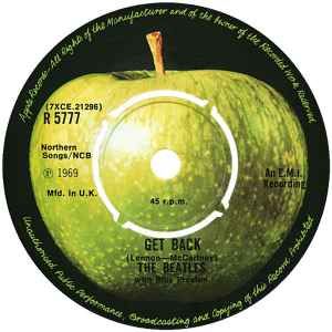 ・アーティスト Beatles ・タイトル Get Back c/w Don't Let Me Down ・レーベル・型番 Apple Records, Parlophone R5777 ・フォーマット 7インチレコード ・コンディション(盤) 良い (VG+) ・コンディション(ジャケット) 可 (VG) ・コンディション(帯) オビなし ・特記事項 【カバーにリングウェア】【NOC】 サンプル画像です。実際の商品の画像ではありません 商品写真はバーコード/カタログ番号に対応したサンプル画像ですので、お送りする商品の画像ではありません。帯やライナーなどの付属品は、特記事項に記載されている場合のみ含まれます。プロモやカラーレコードなどの仕様についても、該当する場合のみ特記事項に記載しています。 【ご購入前に必ずご確認ください】 ・本店サイト(www.recordcity.jp)とは価格、送料が違います ・本店サイト、その他支店のオーダーとは同梱発送できません ・注文確定後に別の注文を頂いた場合、注文同士の同梱は致しかねます。 ・別倉庫から発送しているため、店頭受け渡しは対応しておりません ・一部商品は他の通販サイトでも販売しているため、ご注文のタイミングによっては商品のご用意ができない場合がございます。 ・土日祝日はお休みです 金曜・祝前日9時以降のご連絡またはご入金は、返答または発送が週明け・祝日明けに順次対応となります。 ・ご購入後のキャンセル不可 ご購入後のキャンセルはいかなる理由においてもお受けできません。ご了承の上、ご購入くださいませ。 ・日本郵便(ゆうパック/ゆうメール)によるお届けになります。 ・中古品であることをご理解ください 当ストアでは中古商品を主に販売しております。中古品であることをご理解の上ご購入ください。また、一部商品はRecordCityオンラインストアで試聴可能です。 ・返品について お客様のご都合による返品は一切承っておりません。 表記の内容と実際の商品に相違がある場合、また針飛び等で返品・返金をご希望される場合は、商品の到着後1週間以内にご連絡ください。商品の返送をこちらで確認後、キャンセル・返金を行います。 コンディションVG以下の商品は返品できません。プレイに影響のない表面のこすれ傷、プレス起因のノイズ盤は返品の対象外です。 【コンディション表記】 ・ほぼ新品(M-)(Like New) 完全な新品。未使用。当店ではほぼ使用しません ・非常に良い(EX)(Excellent) 中古盤として美品な状態。わずかな経年を感じるものの傷みを感じさせない、当店基準で最高の状態 ・良い(VG+)(Very Good Plus) 丁寧に扱われた中古品で、軽い使用感がみられる。 ・可(VG)(Acceptable) 使い込まれた中古品で、「良い」よりもさらに使用感がみられる。 ・悪い(VG-)(Bad) 状態が悪いアイテム。使用の保障はなく、再生不可、針飛び、目立つノイズがあるかもしれない。状態によるクレーム不可。返品不可。 ・非常に悪い(G)(Very Bad) 「悪い」よりさらに状態が悪いアイテム。使用の保障はなく、再生不可、針飛び、目立つノイズがあるかもしれない。状態によるクレーム不可。返品不可。 ・ジャンク(Fair)(Junk/Fair) 割れている、反っている、水ダメージがある、カビ、ジャケットが分離している、ひどい書き込み、ひどい擦れなど最低の状態。使用の保障はなく、再生不可、針飛び、目立つノイズがあるかもしれない。状態によるクレーム不可。返品不可。 ・ジャンク(Poor)(Junk/Poor) 割れている、反っている、水ダメージがある、カビ、ジャケットが分離している、ひどい書き込み、ひどい擦れなど最低の状態。使用の保障はなく、再生不可、針飛び、目立つノイズがあるかもしれない。状態によるクレーム不可。返品不可。