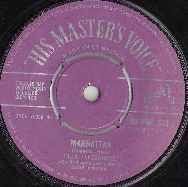 ・アーティスト Ella Fitzgerald ・タイトル Manhattan ・レーベル・型番 His Master's Voice 45POP373 ・フォーマット 7インチレコード ・コンディション(盤) 良い (VG+) ・コンディション(ジャケット) プレインカバー（元ジャケット／カバー無し） ・コンディション(帯) オビなし ・特記事項 【盤に目立ったキズ】 サンプル画像です。実際の商品の画像ではありません 商品写真はバーコード/カタログ番号に対応したサンプル画像ですので、お送りする商品の画像ではありません。帯やライナーなどの付属品は、特記事項に記載されている場合のみ含まれます。プロモやカラーレコードなどの仕様についても、該当する場合のみ特記事項に記載しています。 【ご購入前に必ずご確認ください】 ・本店サイト(www.recordcity.jp)とは価格、送料が違います ・本店サイト、その他支店のオーダーとは同梱発送できません ・注文確定後に別の注文を頂いた場合、注文同士の同梱は致しかねます。 ・別倉庫から発送しているため、店頭受け渡しは対応しておりません ・一部商品は他の通販サイトでも販売しているため、ご注文のタイミングによっては商品のご用意ができない場合がございます。 ・土日祝日はお休みです 金曜・祝前日9時以降のご連絡またはご入金は、返答または発送が週明け・祝日明けに順次対応となります。 ・ご購入後のキャンセル不可 ご購入後のキャンセルはいかなる理由においてもお受けできません。ご了承の上、ご購入くださいませ。 ・日本郵便(ゆうパック/ゆうメール)によるお届けになります。 ・中古品であることをご理解ください 当ストアでは中古商品を主に販売しております。中古品であることをご理解の上ご購入ください。また、一部商品はRecordCityオンラインストアで試聴可能です。 ・返品について お客様のご都合による返品は一切承っておりません。 表記の内容と実際の商品に相違がある場合、また針飛び等で返品・返金をご希望される場合は、商品の到着後1週間以内にご連絡ください。商品の返送をこちらで確認後、キャンセル・返金を行います。 コンディションVG以下の商品は返品できません。プレイに影響のない表面のこすれ傷、プレス起因のノイズ盤は返品の対象外です。 【コンディション表記】 ・ほぼ新品(M-)(Like New) 完全な新品。未使用。当店ではほぼ使用しません ・非常に良い(EX)(Excellent) 中古盤として美品な状態。わずかな経年を感じるものの傷みを感じさせない、当店基準で最高の状態 ・良い(VG+)(Very Good Plus) 丁寧に扱われた中古品で、軽い使用感がみられる。 ・可(VG)(Acceptable) 使い込まれた中古品で、「良い」よりもさらに使用感がみられる。 ・悪い(VG-)(Bad) 状態が悪いアイテム。使用の保障はなく、再生不可、針飛び、目立つノイズがあるかもしれない。状態によるクレーム不可。返品不可。 ・非常に悪い(G)(Very Bad) 「悪い」よりさらに状態が悪いアイテム。使用の保障はなく、再生不可、針飛び、目立つノイズがあるかもしれない。状態によるクレーム不可。返品不可。 ・ジャンク(Fair)(Junk/Fair) 割れている、反っている、水ダメージがある、カビ、ジャケットが分離している、ひどい書き込み、ひどい擦れなど最低の状態。使用の保障はなく、再生不可、針飛び、目立つノイズがあるかもしれない。状態によるクレーム不可。返品不可。 ・ジャンク(Poor)(Junk/Poor) 割れている、反っている、水ダメージがある、カビ、ジャケットが分離している、ひどい書き込み、ひどい擦れなど最低の状態。使用の保障はなく、再生不可、針飛び、目立つノイズがあるかもしれない。状態によるクレーム不可。返品不可。