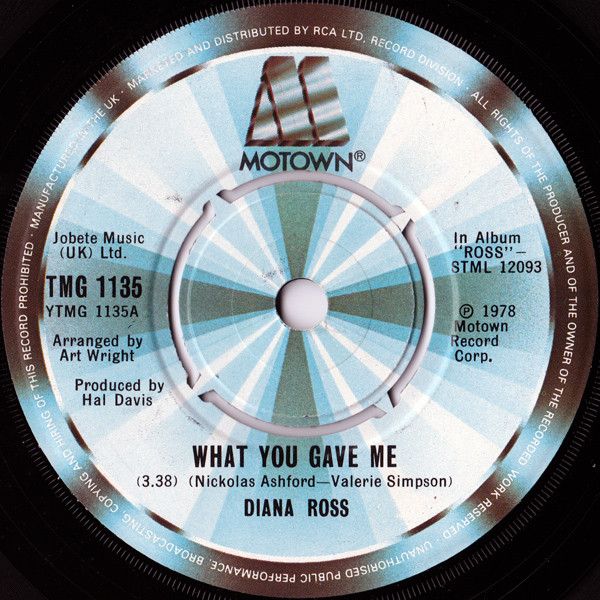 ・アーティスト Diana Ross ・タイトル What You Gave Me ・レーベル・型番 Motown TMG1135 ・フォーマット 7インチレコード ・コンディション(盤) 良い (VG+) ・コンディション(ジャケット) プレインカバー（元ジャケット／カバー無し） ・コンディション(帯) オビなし ・特記事項 【カバーに目立つ染み】【カバー折れ/しわ】【Pushout Centre, Company Sleeve】 サンプル画像です。実際の商品の画像ではありません 商品写真はバーコード/カタログ番号に対応したサンプル画像ですので、お送りする商品の画像ではありません。帯やライナーなどの付属品は、特記事項に記載されている場合のみ含まれます。プロモやカラーレコードなどの仕様についても、該当する場合のみ特記事項に記載しています。 【ご購入前に必ずご確認ください】 ・本店サイト(www.recordcity.jp)とは価格、送料が違います ・本店サイト、その他支店のオーダーとは同梱発送できません ・注文確定後に別の注文を頂いた場合、注文同士の同梱は致しかねます。 ・別倉庫から発送しているため、店頭受け渡しは対応しておりません ・一部商品は他の通販サイトでも販売しているため、ご注文のタイミングによっては商品のご用意ができない場合がございます。 ・土日祝日はお休みです 金曜・祝前日9時以降のご連絡またはご入金は、返答または発送が週明け・祝日明けに順次対応となります。 ・ご購入後のキャンセル不可 ご購入後のキャンセルはいかなる理由においてもお受けできません。ご了承の上、ご購入くださいませ。 ・日本郵便(ゆうパック/ゆうメール)によるお届けになります。 ・中古品であることをご理解ください 当ストアでは中古商品を主に販売しております。中古品であることをご理解の上ご購入ください。また、一部商品はRecordCityオンラインストアで試聴可能です。 ・返品について お客様のご都合による返品は一切承っておりません。 表記の内容と実際の商品に相違がある場合、また針飛び等で返品・返金をご希望される場合は、商品の到着後1週間以内にご連絡ください。商品の返送をこちらで確認後、キャンセル・返金を行います。 コンディションVG以下の商品は返品できません。プレイに影響のない表面のこすれ傷、プレス起因のノイズ盤は返品の対象外です。 【コンディション表記】 ・ほぼ新品(M-)(Like New) 完全な新品。未使用。当店ではほぼ使用しません ・非常に良い(EX)(Excellent) 中古盤として美品な状態。わずかな経年を感じるものの傷みを感じさせない、当店基準で最高の状態 ・良い(VG+)(Very Good Plus) 丁寧に扱われた中古品で、軽い使用感がみられる。 ・可(VG)(Acceptable) 使い込まれた中古品で、「良い」よりもさらに使用感がみられる。 ・悪い(VG-)(Bad) 状態が悪いアイテム。使用の保障はなく、再生不可、針飛び、目立つノイズがあるかもしれない。状態によるクレーム不可。返品不可。 ・非常に悪い(G)(Very Bad) 「悪い」よりさらに状態が悪いアイテム。使用の保障はなく、再生不可、針飛び、目立つノイズがあるかもしれない。状態によるクレーム不可。返品不可。 ・ジャンク(Fair)(Junk/Fair) 割れている、反っている、水ダメージがある、カビ、ジャケットが分離している、ひどい書き込み、ひどい擦れなど最低の状態。使用の保障はなく、再生不可、針飛び、目立つノイズがあるかもしれない。状態によるクレーム不可。返品不可。 ・ジャンク(Poor)(Junk/Poor) 割れている、反っている、水ダメージがある、カビ、ジャケットが分離している、ひどい書き込み、ひどい擦れなど最低の状態。使用の保障はなく、再生不可、針飛び、目立つノイズがあるかもしれない。状態によるクレーム不可。返品不可。