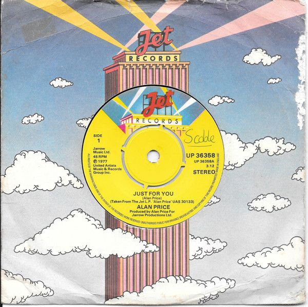 ・アーティスト Alan Price ・タイトル Just For You ・レーベル・型番 Jet Records UP36358 ・フォーマット 7インチレコード ・コンディション(盤) 非常に良い(EX) ・コンディション(ジャケット) プレインカバー（元ジャケット／カバー無し） ・コンディション(帯) オビなし ・特記事項 サンプル画像です。実際の商品の画像ではありません 商品写真はバーコード/カタログ番号に対応したサンプル画像ですので、お送りする商品の画像ではありません。帯やライナーなどの付属品は、特記事項に記載されている場合のみ含まれます。プロモやカラーレコードなどの仕様についても、該当する場合のみ特記事項に記載しています。 【ご購入前に必ずご確認ください】 ・本店サイト(www.recordcity.jp)とは価格、送料が違います ・本店サイト、その他支店のオーダーとは同梱発送できません ・注文確定後に別の注文を頂いた場合、注文同士の同梱は致しかねます。 ・別倉庫から発送しているため、店頭受け渡しは対応しておりません ・一部商品は他の通販サイトでも販売しているため、ご注文のタイミングによっては商品のご用意ができない場合がございます。 ・土日祝日はお休みです 金曜・祝前日9時以降のご連絡またはご入金は、返答または発送が週明け・祝日明けに順次対応となります。 ・ご購入後のキャンセル不可 ご購入後のキャンセルはいかなる理由においてもお受けできません。ご了承の上、ご購入くださいませ。 ・日本郵便(ゆうパック/ゆうメール)によるお届けになります。 ・中古品であることをご理解ください 当ストアでは中古商品を主に販売しております。中古品であることをご理解の上ご購入ください。また、一部商品はRecordCityオンラインストアで試聴可能です。 ・返品について お客様のご都合による返品は一切承っておりません。 表記の内容と実際の商品に相違がある場合、また針飛び等で返品・返金をご希望される場合は、商品の到着後1週間以内にご連絡ください。商品の返送をこちらで確認後、キャンセル・返金を行います。 コンディションVG以下の商品は返品できません。プレイに影響のない表面のこすれ傷、プレス起因のノイズ盤は返品の対象外です。 【コンディション表記】 ・ほぼ新品(M-)(Like New) 完全な新品。未使用。当店ではほぼ使用しません ・非常に良い(EX)(Excellent) 中古盤として美品な状態。わずかな経年を感じるものの傷みを感じさせない、当店基準で最高の状態 ・良い(VG+)(Very Good Plus) 丁寧に扱われた中古品で、軽い使用感がみられる。 ・可(VG)(Acceptable) 使い込まれた中古品で、「良い」よりもさらに使用感がみられる。 ・悪い(VG-)(Bad) 状態が悪いアイテム。使用の保障はなく、再生不可、針飛び、目立つノイズがあるかもしれない。状態によるクレーム不可。返品不可。 ・非常に悪い(G)(Very Bad) 「悪い」よりさらに状態が悪いアイテム。使用の保障はなく、再生不可、針飛び、目立つノイズがあるかもしれない。状態によるクレーム不可。返品不可。 ・ジャンク(Fair)(Junk/Fair) 割れている、反っている、水ダメージがある、カビ、ジャケットが分離している、ひどい書き込み、ひどい擦れなど最低の状態。使用の保障はなく、再生不可、針飛び、目立つノイズがあるかもしれない。状態によるクレーム不可。返品不可。 ・ジャンク(Poor)(Junk/Poor) 割れている、反っている、水ダメージがある、カビ、ジャケットが分離している、ひどい書き込み、ひどい擦れなど最低の状態。使用の保障はなく、再生不可、針飛び、目立つノイズがあるかもしれない。状態によるクレーム不可。返品不可。