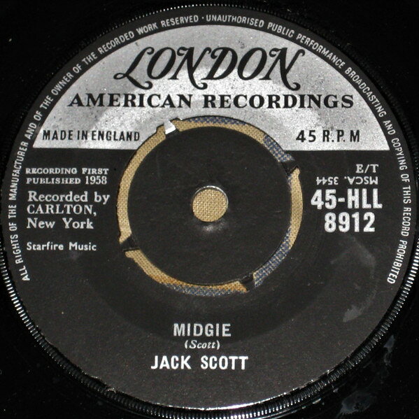 ・アーティスト Jack Scott ・タイトル Midgie ・レーベル・型番 London Records, London American Recordings 45HLL8912 ・フォーマット 7インチレコード ・コンディション(盤) 良い (VG+) ・コンディション(ジャケット) プレインカバー（元ジャケット／カバー無し） ・コンディション(帯) オビなし ・特記事項 【Company Sleeve】 サンプル画像です。実際の商品の画像ではありません 商品写真はバーコード/カタログ番号に対応したサンプル画像ですので、お送りする商品の画像ではありません。帯やライナーなどの付属品は、特記事項に記載されている場合のみ含まれます。プロモやカラーレコードなどの仕様についても、該当する場合のみ特記事項に記載しています。 【ご購入前に必ずご確認ください】 ・本店サイト(www.recordcity.jp)とは価格、送料が違います ・本店サイト、その他支店のオーダーとは同梱発送できません ・注文確定後に別の注文を頂いた場合、注文同士の同梱は致しかねます。 ・別倉庫から発送しているため、店頭受け渡しは対応しておりません ・一部商品は他の通販サイトでも販売しているため、ご注文のタイミングによっては商品のご用意ができない場合がございます。 ・土日祝日はお休みです 金曜・祝前日9時以降のご連絡またはご入金は、返答または発送が週明け・祝日明けに順次対応となります。 ・ご購入後のキャンセル不可 ご購入後のキャンセルはいかなる理由においてもお受けできません。ご了承の上、ご購入くださいませ。 ・日本郵便(ゆうパック/ゆうメール)によるお届けになります。 ・中古品であることをご理解ください 当ストアでは中古商品を主に販売しております。中古品であることをご理解の上ご購入ください。また、一部商品はRecordCityオンラインストアで試聴可能です。 ・返品について お客様のご都合による返品は一切承っておりません。 表記の内容と実際の商品に相違がある場合、また針飛び等で返品・返金をご希望される場合は、商品の到着後1週間以内にご連絡ください。商品の返送をこちらで確認後、キャンセル・返金を行います。 コンディションVG以下の商品は返品できません。プレイに影響のない表面のこすれ傷、プレス起因のノイズ盤は返品の対象外です。 【コンディション表記】 ・ほぼ新品(M-)(Like New) 完全な新品。未使用。当店ではほぼ使用しません ・非常に良い(EX)(Excellent) 中古盤として美品な状態。わずかな経年を感じるものの傷みを感じさせない、当店基準で最高の状態 ・良い(VG+)(Very Good Plus) 丁寧に扱われた中古品で、軽い使用感がみられる。 ・可(VG)(Acceptable) 使い込まれた中古品で、「良い」よりもさらに使用感がみられる。 ・悪い(VG-)(Bad) 状態が悪いアイテム。使用の保障はなく、再生不可、針飛び、目立つノイズがあるかもしれない。状態によるクレーム不可。返品不可。 ・非常に悪い(G)(Very Bad) 「悪い」よりさらに状態が悪いアイテム。使用の保障はなく、再生不可、針飛び、目立つノイズがあるかもしれない。状態によるクレーム不可。返品不可。 ・ジャンク(Fair)(Junk/Fair) 割れている、反っている、水ダメージがある、カビ、ジャケットが分離している、ひどい書き込み、ひどい擦れなど最低の状態。使用の保障はなく、再生不可、針飛び、目立つノイズがあるかもしれない。状態によるクレーム不可。返品不可。 ・ジャンク(Poor)(Junk/Poor) 割れている、反っている、水ダメージがある、カビ、ジャケットが分離している、ひどい書き込み、ひどい擦れなど最低の状態。使用の保障はなく、再生不可、針飛び、目立つノイズがあるかもしれない。状態によるクレーム不可。返品不可。