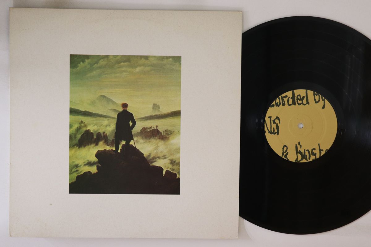 ・アーティスト Mekons ・タイトル Mekons ・レーベル・型番 RED RHINO REDMEK1 ・フォーマット LPレコード ・コンディション(盤) 良い (VG+) ・コンディション(ジャケット) 良い (VG+) ・コンディション(帯) オビなし ・特記事項 【カバー角折れ】 実際に発送される商品の画像です 【ご購入前に必ずご確認ください】 ・本店サイト(www.recordcity.jp)とは価格、送料が違います ・本店サイト、その他支店のオーダーとは同梱発送できません ・注文確定後に別の注文を頂いた場合、注文同士の同梱は致しかねます。 ・別倉庫から発送しているため、店頭受け渡しは対応しておりません ・一部商品は他の通販サイトでも販売しているため、ご注文のタイミングによっては商品のご用意ができない場合がございます。 ・土日祝日はお休みです 金曜・祝前日9時以降のご連絡またはご入金は、返答または発送が週明け・祝日明けに順次対応となります。 ・ご購入後のキャンセル不可 ご購入後のキャンセルはいかなる理由においてもお受けできません。ご了承の上、ご購入くださいませ。 ・日本郵便(ゆうパック/ゆうメール)によるお届けになります。 ・中古品であることをご理解ください 当ストアでは中古商品を主に販売しております。中古品であることをご理解の上ご購入ください。また、一部商品はRecordCityオンラインストアで試聴可能です。 ・返品について お客様のご都合による返品は一切承っておりません。 表記の内容と実際の商品に相違がある場合、また針飛び等で返品・返金をご希望される場合は、商品の到着後1週間以内にご連絡ください。商品の返送をこちらで確認後、キャンセル・返金を行います。 コンディションVG以下の商品は返品できません。プレイに影響のない表面のこすれ傷、プレス起因のノイズ盤は返品の対象外です。 【コンディション表記】 ・ほぼ新品(M-)(Like New) 完全な新品。未使用。当店ではほぼ使用しません ・非常に良い(EX)(Excellent) 中古盤として美品な状態。わずかな経年を感じるものの傷みを感じさせない、当店基準で最高の状態 ・良い(VG+)(Very Good Plus) 丁寧に扱われた中古品で、軽い使用感がみられる。 ・可(VG)(Acceptable) 使い込まれた中古品で、「良い」よりもさらに使用感がみられる。 ・悪い(VG-)(Bad) 状態が悪いアイテム。使用の保障はなく、再生不可、針飛び、目立つノイズがあるかもしれない。状態によるクレーム不可。返品不可。 ・非常に悪い(G)(Very Bad) 「悪い」よりさらに状態が悪いアイテム。使用の保障はなく、再生不可、針飛び、目立つノイズがあるかもしれない。状態によるクレーム不可。返品不可。 ・ジャンク(Fair)(Junk/Fair) 割れている、反っている、水ダメージがある、カビ、ジャケットが分離している、ひどい書き込み、ひどい擦れなど最低の状態。使用の保障はなく、再生不可、針飛び、目立つノイズがあるかもしれない。状態によるクレーム不可。返品不可。 ・ジャンク(Poor)(Junk/Poor) 割れている、反っている、水ダメージがある、カビ、ジャケットが分離している、ひどい書き込み、ひどい擦れなど最低の状態。使用の保障はなく、再生不可、針飛び、目立つノイズがあるかもしれない。状態によるクレーム不可。返品不可。