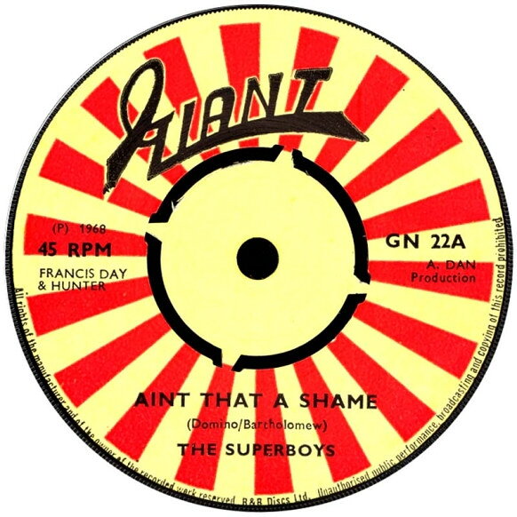 ・アーティスト Superboys ・タイトル Aint That A Shame / Do It Right Now ・レーベル・型番 Giant GN22 ・フォーマット 7インチレコード ・コンディション(盤) 非常に良い(EX) ・コンディション(ジャケット) ・コンディション(帯) オビなし ・特記事項 サンプル画像です。実際の商品の画像ではありません 商品写真はバーコード/カタログ番号に対応したサンプル画像ですので、お送りする商品の画像ではありません。帯やライナーなどの付属品は、特記事項に記載されている場合のみ含まれます。プロモやカラーレコードなどの仕様についても、該当する場合のみ特記事項に記載しています。 【ご購入前に必ずご確認ください】 ・本店サイト(www.recordcity.jp)とは価格、送料が違います ・本店サイト、その他支店のオーダーとは同梱発送できません ・注文確定後に別の注文を頂いた場合、注文同士の同梱は致しかねます。 ・別倉庫から発送しているため、店頭受け渡しは対応しておりません ・一部商品は他の通販サイトでも販売しているため、ご注文のタイミングによっては商品のご用意ができない場合がございます。 ・土日祝日はお休みです 金曜・祝前日9時以降のご連絡またはご入金は、返答または発送が週明け・祝日明けに順次対応となります。 ・ご購入後のキャンセル不可 ご購入後のキャンセルはいかなる理由においてもお受けできません。ご了承の上、ご購入くださいませ。 ・日本郵便(ゆうパック/ゆうメール)によるお届けになります。 ・中古品であることをご理解ください 当ストアでは中古商品を主に販売しております。中古品であることをご理解の上ご購入ください。また、一部商品はRecordCityオンラインストアで試聴可能です。 ・返品について お客様のご都合による返品は一切承っておりません。 表記の内容と実際の商品に相違がある場合、また針飛び等で返品・返金をご希望される場合は、商品の到着後1週間以内にご連絡ください。商品の返送をこちらで確認後、キャンセル・返金を行います。 コンディションVG以下の商品は返品できません。プレイに影響のない表面のこすれ傷、プレス起因のノイズ盤は返品の対象外です。 【コンディション表記】 ・ほぼ新品(M-)(Like New) 完全な新品。未使用。当店ではほぼ使用しません ・非常に良い(EX)(Excellent) 中古盤として美品な状態。わずかな経年を感じるものの傷みを感じさせない、当店基準で最高の状態 ・良い(VG+)(Very Good Plus) 丁寧に扱われた中古品で、軽い使用感がみられる。 ・可(VG)(Acceptable) 使い込まれた中古品で、「良い」よりもさらに使用感がみられる。 ・悪い(VG-)(Bad) 状態が悪いアイテム。使用の保障はなく、再生不可、針飛び、目立つノイズがあるかもしれない。状態によるクレーム不可。返品不可。 ・非常に悪い(G)(Very Bad) 「悪い」よりさらに状態が悪いアイテム。使用の保障はなく、再生不可、針飛び、目立つノイズがあるかもしれない。状態によるクレーム不可。返品不可。 ・ジャンク(Fair)(Junk/Fair) 割れている、反っている、水ダメージがある、カビ、ジャケットが分離している、ひどい書き込み、ひどい擦れなど最低の状態。使用の保障はなく、再生不可、針飛び、目立つノイズがあるかもしれない。状態によるクレーム不可。返品不可。 ・ジャンク(Poor)(Junk/Poor) 割れている、反っている、水ダメージがある、カビ、ジャケットが分離している、ひどい書き込み、ひどい擦れなど最低の状態。使用の保障はなく、再生不可、針飛び、目立つノイズがあるかもしれない。状態によるクレーム不可。返品不可。