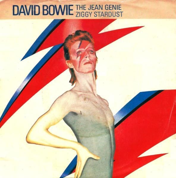 ・アーティスト David Bowie ・タイトル The Jean Genie ・レーベル・型番 RCA, RCA BOW515 ・フォーマット 7インチレコード ・コンディション(盤) 良い (VG+) ・コンディション(ジャケット) 可 (VG) ・コンディション(帯) オビなし ・特記事項 【カバー汚れ】【カバーにリングウェア】【裏カバーに小さな書き込み】【S.Stain】 サンプル画像です。実際の商品の画像ではありません 商品写真はバーコード/カタログ番号に対応したサンプル画像ですので、お送りする商品の画像ではありません。帯やライナーなどの付属品は、特記事項に記載されている場合のみ含まれます。プロモやカラーレコードなどの仕様についても、該当する場合のみ特記事項に記載しています。 【ご購入前に必ずご確認ください】 ・本店サイト(www.recordcity.jp)とは価格、送料が違います ・本店サイト、その他支店のオーダーとは同梱発送できません ・注文確定後に別の注文を頂いた場合、注文同士の同梱は致しかねます。 ・別倉庫から発送しているため、店頭受け渡しは対応しておりません ・一部商品は他の通販サイトでも販売しているため、ご注文のタイミングによっては商品のご用意ができない場合がございます。 ・土日祝日はお休みです 金曜・祝前日9時以降のご連絡またはご入金は、返答または発送が週明け・祝日明けに順次対応となります。 ・ご購入後のキャンセル不可 ご購入後のキャンセルはいかなる理由においてもお受けできません。ご了承の上、ご購入くださいませ。 ・日本郵便(ゆうパック/ゆうメール)によるお届けになります。 ・中古品であることをご理解ください 当ストアでは中古商品を主に販売しております。中古品であることをご理解の上ご購入ください。また、一部商品はRecordCityオンラインストアで試聴可能です。 ・返品について お客様のご都合による返品は一切承っておりません。 表記の内容と実際の商品に相違がある場合、また針飛び等で返品・返金をご希望される場合は、商品の到着後1週間以内にご連絡ください。商品の返送をこちらで確認後、キャンセル・返金を行います。 コンディションVG以下の商品は返品できません。プレイに影響のない表面のこすれ傷、プレス起因のノイズ盤は返品の対象外です。 【コンディション表記】 ・ほぼ新品(M-)(Like New) 完全な新品。未使用。当店ではほぼ使用しません ・非常に良い(EX)(Excellent) 中古盤として美品な状態。わずかな経年を感じるものの傷みを感じさせない、当店基準で最高の状態 ・良い(VG+)(Very Good Plus) 丁寧に扱われた中古品で、軽い使用感がみられる。 ・可(VG)(Acceptable) 使い込まれた中古品で、「良い」よりもさらに使用感がみられる。 ・悪い(VG-)(Bad) 状態が悪いアイテム。使用の保障はなく、再生不可、針飛び、目立つノイズがあるかもしれない。状態によるクレーム不可。返品不可。 ・非常に悪い(G)(Very Bad) 「悪い」よりさらに状態が悪いアイテム。使用の保障はなく、再生不可、針飛び、目立つノイズがあるかもしれない。状態によるクレーム不可。返品不可。 ・ジャンク(Fair)(Junk/Fair) 割れている、反っている、水ダメージがある、カビ、ジャケットが分離している、ひどい書き込み、ひどい擦れなど最低の状態。使用の保障はなく、再生不可、針飛び、目立つノイズがあるかもしれない。状態によるクレーム不可。返品不可。 ・ジャンク(Poor)(Junk/Poor) 割れている、反っている、水ダメージがある、カビ、ジャケットが分離している、ひどい書き込み、ひどい擦れなど最低の状態。使用の保障はなく、再生不可、針飛び、目立つノイズがあるかもしれない。状態によるクレーム不可。返品不可。