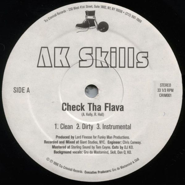 ・アーティスト AK Skills ・タイトル Check Tha Flava ・レーベル・型番 Tru Criminal Records CRIM001 ・フォーマット 12インチレコード ・コンディション(盤) 良い (VG+) ・コンディション(ジャケット) プレインカバー（元ジャケット／カバー無し） ・コンディション(帯) オビなし ・特記事項 【盤にヘアライン】 サンプル画像です。実際の商品の画像ではありません 商品写真はバーコード/カタログ番号に対応したサンプル画像ですので、お送りする商品の画像ではありません。帯やライナーなどの付属品は、特記事項に記載されている場合のみ含まれます。プロモやカラーレコードなどの仕様についても、該当する場合のみ特記事項に記載しています。 【ご購入前に必ずご確認ください】 ・本店サイト(www.recordcity.jp)とは価格、送料が違います ・本店サイト、その他支店のオーダーとは同梱発送できません ・注文確定後に別の注文を頂いた場合、注文同士の同梱は致しかねます。 ・別倉庫から発送しているため、店頭受け渡しは対応しておりません ・一部商品は他の通販サイトでも販売しているため、ご注文のタイミングによっては商品のご用意ができない場合がございます。 ・土日祝日はお休みです 金曜・祝前日9時以降のご連絡またはご入金は、返答または発送が週明け・祝日明けに順次対応となります。 ・ご購入後のキャンセル不可 ご購入後のキャンセルはいかなる理由においてもお受けできません。ご了承の上、ご購入くださいませ。 ・日本郵便(ゆうパック/ゆうメール)によるお届けになります。 ・中古品であることをご理解ください 当ストアでは中古商品を主に販売しております。中古品であることをご理解の上ご購入ください。また、一部商品はRecordCityオンラインストアで試聴可能です。 ・返品について お客様のご都合による返品は一切承っておりません。 表記の内容と実際の商品に相違がある場合、また針飛び等で返品・返金をご希望される場合は、商品の到着後1週間以内にご連絡ください。商品の返送をこちらで確認後、キャンセル・返金を行います。 コンディションVG以下の商品は返品できません。プレイに影響のない表面のこすれ傷、プレス起因のノイズ盤は返品の対象外です。 【コンディション表記】 ・ほぼ新品(M-)(Like New) 完全な新品。未使用。当店ではほぼ使用しません ・非常に良い(EX)(Excellent) 中古盤として美品な状態。わずかな経年を感じるものの傷みを感じさせない、当店基準で最高の状態 ・良い(VG+)(Very Good Plus) 丁寧に扱われた中古品で、軽い使用感がみられる。 ・可(VG)(Acceptable) 使い込まれた中古品で、「良い」よりもさらに使用感がみられる。 ・悪い(VG-)(Bad) 状態が悪いアイテム。使用の保障はなく、再生不可、針飛び、目立つノイズがあるかもしれない。状態によるクレーム不可。返品不可。 ・非常に悪い(G)(Very Bad) 「悪い」よりさらに状態が悪いアイテム。使用の保障はなく、再生不可、針飛び、目立つノイズがあるかもしれない。状態によるクレーム不可。返品不可。 ・ジャンク(Fair)(Junk/Fair) 割れている、反っている、水ダメージがある、カビ、ジャケットが分離している、ひどい書き込み、ひどい擦れなど最低の状態。使用の保障はなく、再生不可、針飛び、目立つノイズがあるかもしれない。状態によるクレーム不可。返品不可。 ・ジャンク(Poor)(Junk/Poor) 割れている、反っている、水ダメージがある、カビ、ジャケットが分離している、ひどい書き込み、ひどい擦れなど最低の状態。使用の保障はなく、再生不可、針飛び、目立つノイズがあるかもしれない。状態によるクレーム不可。返品不可。