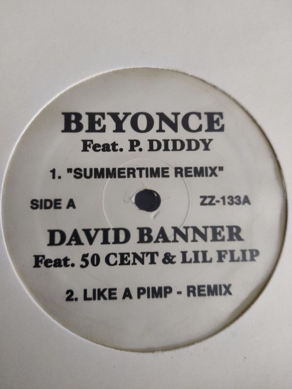 ・アーティスト Beyonce ・タイトル Summertime Remix ・レーベル Not On Label (Beyonc?) ZZ133 ・フォーマット 12インチレコード ・コンディション(盤) 良い (VG+) ・コンディション(ジャケット) プレインカバー（元ジャケット／カバー無し） ・コンディション(帯) オビなし ・特記事項 【レーベルにシール付着】【盤に薄い跡】 サンプル画像です。実際の商品の画像ではありません 商品写真はバーコード/カタログ番号に対応したサンプル画像ですので、お送りする商品の画像ではありません。帯やライナーなどの付属品は、特記事項に記載されている場合のみ含まれます。プロモやカラーレコードなどの仕様についても、該当する場合のみ特記事項に記載しています。 【ご購入前に必ずご確認ください】 ・本店サイト(www.recordcity.jp)とは価格、送料が違います ・本店サイト、その他支店のオーダーとは同梱発送できません ・別倉庫から発送しているため、店頭受け渡しは対応しておりません ・一部商品は他の通販サイトでも販売しているため、ご注文のタイミングによっては商品のご用意ができない場合がございます。 ・土日祝日はお休みです 金曜・祝前日9時以降のご連絡またはご入金は、返答または発送が週明け・祝日明けに順次対応となります。 ・ご購入後のキャンセル不可 ご購入後のキャンセルはいかなる理由においてもお受けできません。ご了承の上、ご購入くださいませ。 ・日本郵便(ゆうパック/ゆうメール)によるお届けになります。 ・中古品であることをご理解ください 当ストアではお客様よりお譲りいただいた中古商品を主に販売しております。中古品であることをご理解の上ご購入ください。また、一部商品はRecordCityオンラインストアで試聴可能です。 ・返品について お客様のご都合による返品は一切承っておりません。 表記の内容と実際の商品に相違がある場合、また針飛び等で返品・返金をご希望される場合は、商品の到着後1週間以内にご連絡ください。商品の返送をこちらで確認後、キャンセル・返金を行います。 コンディションVG以下の商品は返品できません。プレイに影響のない表面のこすれ傷、プレス起因のノイズ盤は返品の対象外です。 【コンディション表記】 ・ほぼ新品(M-)(Like New) 完全な新品。未使用。当店ではほぼ使用しません ・非常に良い(EX)(Excellent) 中古盤として美品な状態。わずかな経年を感じるものの傷みを感じさせない、当店基準で最高の状態 ・良い(VG+)(Very Good Plus) 丁寧に扱われた中古品で、軽い使用感がみられる。 ・可(VG)(Acceptable) 使い込まれた中古品で、「良い」よりもさらに使用感がみられる。 ・悪い(VG-)(Bad) 状態が悪いアイテム。使用の保障はなく、再生不可、針飛び、目立つノイズがあるかもしれない。状態によるクレーム不可。返品不可。 ・非常に悪い(G)(Very Bad) 「悪い」よりさらに状態が悪いアイテム。使用の保障はなく、再生不可、針飛び、目立つノイズがあるかもしれない。状態によるクレーム不可。返品不可。 ・ジャンク(Fair)(Junk/Fair) 割れている、反っている、水ダメージがある、カビ、ジャケットが分離している、ひどい書き込み、ひどい擦れなど最低の状態。使用の保障はなく、再生不可、針飛び、目立つノイズがあるかもしれない。状態によるクレーム不可。返品不可。 ・ジャンク(Poor)(Junk/Poor) 割れている、反っている、水ダメージがある、カビ、ジャケットが分離している、ひどい書き込み、ひどい擦れなど最低の状態。使用の保障はなく、再生不可、針飛び、目立つノイズがあるかもしれない。状態によるクレーム不可。返品不可。