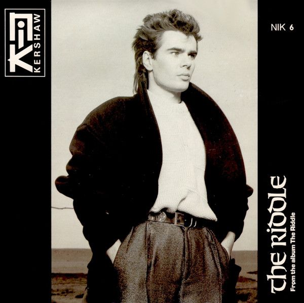 ・アーティスト Nik Kershaw ・タイトル The Riddle ・レーベル・型番 MCA Records NIK6 ・フォーマット 7インチレコード ・コンディション(盤) 非常に良い(EX) ・コンディション(ジャケット) 良い (VG+) ・コンディション(帯) オビなし ・特記事項 【カバー折れ/しわ】 サンプル画像です。実際の商品の画像ではありません 商品写真はバーコード/カタログ番号に対応したサンプル画像ですので、お送りする商品の画像ではありません。帯やライナーなどの付属品は、特記事項に記載されている場合のみ含まれます。プロモやカラーレコードなどの仕様についても、該当する場合のみ特記事項に記載しています。 【ご購入前に必ずご確認ください】 ・本店サイト(www.recordcity.jp)とは価格、送料が違います ・本店サイト、その他支店のオーダーとは同梱発送できません ・注文確定後に別の注文を頂いた場合、注文同士の同梱は致しかねます。 ・別倉庫から発送しているため、店頭受け渡しは対応しておりません ・一部商品は他の通販サイトでも販売しているため、ご注文のタイミングによっては商品のご用意ができない場合がございます。 ・土日祝日はお休みです 金曜・祝前日9時以降のご連絡またはご入金は、返答または発送が週明け・祝日明けに順次対応となります。 ・ご購入後のキャンセル不可 ご購入後のキャンセルはいかなる理由においてもお受けできません。ご了承の上、ご購入くださいませ。 ・日本郵便(ゆうパック/ゆうメール)によるお届けになります。 ・中古品であることをご理解ください 当ストアでは中古商品を主に販売しております。中古品であることをご理解の上ご購入ください。また、一部商品はRecordCityオンラインストアで試聴可能です。 ・返品について お客様のご都合による返品は一切承っておりません。 表記の内容と実際の商品に相違がある場合、また針飛び等で返品・返金をご希望される場合は、商品の到着後1週間以内にご連絡ください。商品の返送をこちらで確認後、キャンセル・返金を行います。 コンディションVG以下の商品は返品できません。プレイに影響のない表面のこすれ傷、プレス起因のノイズ盤は返品の対象外です。 【コンディション表記】 ・ほぼ新品(M-)(Like New) 完全な新品。未使用。当店ではほぼ使用しません ・非常に良い(EX)(Excellent) 中古盤として美品な状態。わずかな経年を感じるものの傷みを感じさせない、当店基準で最高の状態 ・良い(VG+)(Very Good Plus) 丁寧に扱われた中古品で、軽い使用感がみられる。 ・可(VG)(Acceptable) 使い込まれた中古品で、「良い」よりもさらに使用感がみられる。 ・悪い(VG-)(Bad) 状態が悪いアイテム。使用の保障はなく、再生不可、針飛び、目立つノイズがあるかもしれない。状態によるクレーム不可。返品不可。 ・非常に悪い(G)(Very Bad) 「悪い」よりさらに状態が悪いアイテム。使用の保障はなく、再生不可、針飛び、目立つノイズがあるかもしれない。状態によるクレーム不可。返品不可。 ・ジャンク(Fair)(Junk/Fair) 割れている、反っている、水ダメージがある、カビ、ジャケットが分離している、ひどい書き込み、ひどい擦れなど最低の状態。使用の保障はなく、再生不可、針飛び、目立つノイズがあるかもしれない。状態によるクレーム不可。返品不可。 ・ジャンク(Poor)(Junk/Poor) 割れている、反っている、水ダメージがある、カビ、ジャケットが分離している、ひどい書き込み、ひどい擦れなど最低の状態。使用の保障はなく、再生不可、針飛び、目立つノイズがあるかもしれない。状態によるクレーム不可。返品不可。