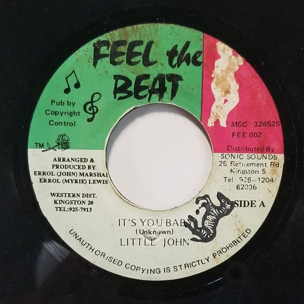 ・アーティスト Little John ・タイトル It's You Baby ・レーベル・型番 Feel The Beat (2) FEE002 ・フォーマット 7インチレコード ・コンディション(盤) 良い (VG+) ・コンディション(ジャケット) プレインカバー（元ジャケット／カバー無し） ・コンディション(帯) オビなし ・特記事項 【盤に小さいキズ】 サンプル画像です。実際の商品の画像ではありません 商品写真はバーコード/カタログ番号に対応したサンプル画像ですので、お送りする商品の画像ではありません。帯やライナーなどの付属品は、特記事項に記載されている場合のみ含まれます。プロモやカラーレコードなどの仕様についても、該当する場合のみ特記事項に記載しています。 【ご購入前に必ずご確認ください】 ・本店サイト(www.recordcity.jp)とは価格、送料が違います ・本店サイト、その他支店のオーダーとは同梱発送できません ・注文確定後に別の注文を頂いた場合、注文同士の同梱は致しかねます。 ・別倉庫から発送しているため、店頭受け渡しは対応しておりません ・一部商品は他の通販サイトでも販売しているため、ご注文のタイミングによっては商品のご用意ができない場合がございます。 ・土日祝日はお休みです 金曜・祝前日9時以降のご連絡またはご入金は、返答または発送が週明け・祝日明けに順次対応となります。 ・ご購入後のキャンセル不可 ご購入後のキャンセルはいかなる理由においてもお受けできません。ご了承の上、ご購入くださいませ。 ・日本郵便(ゆうパック/ゆうメール)によるお届けになります。 ・中古品であることをご理解ください 当ストアでは中古商品を主に販売しております。中古品であることをご理解の上ご購入ください。また、一部商品はRecordCityオンラインストアで試聴可能です。 ・返品について お客様のご都合による返品は一切承っておりません。 表記の内容と実際の商品に相違がある場合、また針飛び等で返品・返金をご希望される場合は、商品の到着後1週間以内にご連絡ください。商品の返送をこちらで確認後、キャンセル・返金を行います。 コンディションVG以下の商品は返品できません。プレイに影響のない表面のこすれ傷、プレス起因のノイズ盤は返品の対象外です。 【コンディション表記】 ・ほぼ新品(M-)(Like New) 完全な新品。未使用。当店ではほぼ使用しません ・非常に良い(EX)(Excellent) 中古盤として美品な状態。わずかな経年を感じるものの傷みを感じさせない、当店基準で最高の状態 ・良い(VG+)(Very Good Plus) 丁寧に扱われた中古品で、軽い使用感がみられる。 ・可(VG)(Acceptable) 使い込まれた中古品で、「良い」よりもさらに使用感がみられる。 ・悪い(VG-)(Bad) 状態が悪いアイテム。使用の保障はなく、再生不可、針飛び、目立つノイズがあるかもしれない。状態によるクレーム不可。返品不可。 ・非常に悪い(G)(Very Bad) 「悪い」よりさらに状態が悪いアイテム。使用の保障はなく、再生不可、針飛び、目立つノイズがあるかもしれない。状態によるクレーム不可。返品不可。 ・ジャンク(Fair)(Junk/Fair) 割れている、反っている、水ダメージがある、カビ、ジャケットが分離している、ひどい書き込み、ひどい擦れなど最低の状態。使用の保障はなく、再生不可、針飛び、目立つノイズがあるかもしれない。状態によるクレーム不可。返品不可。 ・ジャンク(Poor)(Junk/Poor) 割れている、反っている、水ダメージがある、カビ、ジャケットが分離している、ひどい書き込み、ひどい擦れなど最低の状態。使用の保障はなく、再生不可、針飛び、目立つノイズがあるかもしれない。状態によるクレーム不可。返品不可。