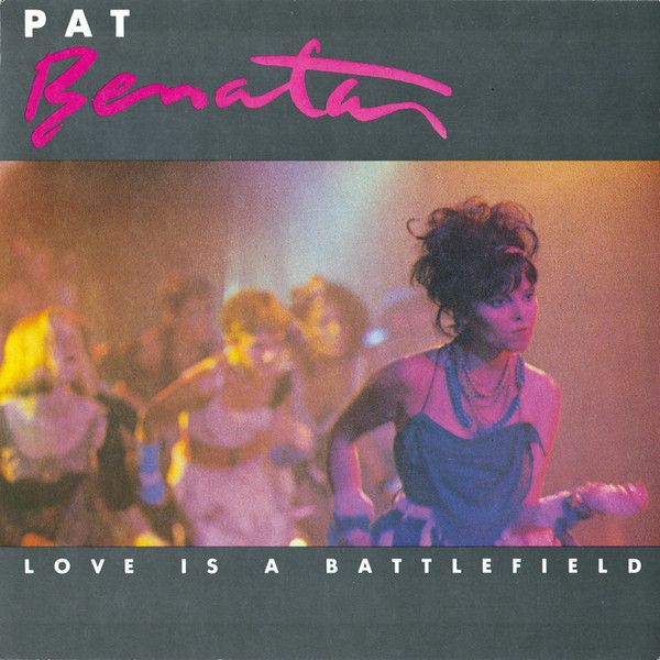 ・アーティスト Pat Benatar ・タイトル Love Is A Battlefield ・レーベル・型番 Chrysalis CHS2747 ・フォーマット 7インチレコード ・コンディション(盤) 非常に良い(EX) ・コンディション(ジャケット) 非常に良い(EX) ・コンディション(帯) オビなし ・特記事項 【Solid Center】 サンプル画像です。実際の商品の画像ではありません 商品写真はバーコード/カタログ番号に対応したサンプル画像ですので、お送りする商品の画像ではありません。帯やライナーなどの付属品は、特記事項に記載されている場合のみ含まれます。プロモやカラーレコードなどの仕様についても、該当する場合のみ特記事項に記載しています。 【ご購入前に必ずご確認ください】 ・本店サイト(www.recordcity.jp)とは価格、送料が違います ・本店サイト、その他支店のオーダーとは同梱発送できません ・注文確定後に別の注文を頂いた場合、注文同士の同梱は致しかねます。 ・別倉庫から発送しているため、店頭受け渡しは対応しておりません ・一部商品は他の通販サイトでも販売しているため、ご注文のタイミングによっては商品のご用意ができない場合がございます。 ・土日祝日はお休みです 金曜・祝前日9時以降のご連絡またはご入金は、返答または発送が週明け・祝日明けに順次対応となります。 ・ご購入後のキャンセル不可 ご購入後のキャンセルはいかなる理由においてもお受けできません。ご了承の上、ご購入くださいませ。 ・日本郵便(ゆうパック/ゆうメール)によるお届けになります。 ・中古品であることをご理解ください 当ストアでは中古商品を主に販売しております。中古品であることをご理解の上ご購入ください。また、一部商品はRecordCityオンラインストアで試聴可能です。 ・返品について お客様のご都合による返品は一切承っておりません。 表記の内容と実際の商品に相違がある場合、また針飛び等で返品・返金をご希望される場合は、商品の到着後1週間以内にご連絡ください。商品の返送をこちらで確認後、キャンセル・返金を行います。 コンディションVG以下の商品は返品できません。プレイに影響のない表面のこすれ傷、プレス起因のノイズ盤は返品の対象外です。 【コンディション表記】 ・ほぼ新品(M-)(Like New) 完全な新品。未使用。当店ではほぼ使用しません ・非常に良い(EX)(Excellent) 中古盤として美品な状態。わずかな経年を感じるものの傷みを感じさせない、当店基準で最高の状態 ・良い(VG+)(Very Good Plus) 丁寧に扱われた中古品で、軽い使用感がみられる。 ・可(VG)(Acceptable) 使い込まれた中古品で、「良い」よりもさらに使用感がみられる。 ・悪い(VG-)(Bad) 状態が悪いアイテム。使用の保障はなく、再生不可、針飛び、目立つノイズがあるかもしれない。状態によるクレーム不可。返品不可。 ・非常に悪い(G)(Very Bad) 「悪い」よりさらに状態が悪いアイテム。使用の保障はなく、再生不可、針飛び、目立つノイズがあるかもしれない。状態によるクレーム不可。返品不可。 ・ジャンク(Fair)(Junk/Fair) 割れている、反っている、水ダメージがある、カビ、ジャケットが分離している、ひどい書き込み、ひどい擦れなど最低の状態。使用の保障はなく、再生不可、針飛び、目立つノイズがあるかもしれない。状態によるクレーム不可。返品不可。 ・ジャンク(Poor)(Junk/Poor) 割れている、反っている、水ダメージがある、カビ、ジャケットが分離している、ひどい書き込み、ひどい擦れなど最低の状態。使用の保障はなく、再生不可、針飛び、目立つノイズがあるかもしれない。状態によるクレーム不可。返品不可。