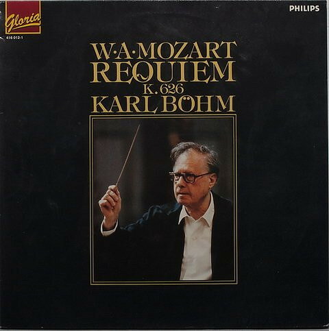 ・アーティスト カール・ベーム, ウィーン交響楽団, ウィーン国立歌劇場合唱団 ・タイトル モーツァルト: レクイエム ・レーベル・型番 PHILIPS FG5047M ・フォーマット LPレコード ・コンディション(盤) 非常に良い(EX) ・コンディション(ジャケット) 良い (VG+) ・コンディション(帯) 非常に良い(EX) ・特記事項 サンプル画像です。実際の商品の画像ではありません 商品写真はバーコード/カタログ番号に対応したサンプル画像ですので、お送りする商品の画像ではありません。帯やライナーなどの付属品は、特記事項に記載されている場合のみ含まれます。プロモやカラーレコードなどの仕様についても、該当する場合のみ特記事項に記載しています。 【ご購入前に必ずご確認ください】 ・本店サイト(www.recordcity.jp)とは価格、送料が違います ・本店サイト、その他支店のオーダーとは同梱発送できません ・注文確定後に別の注文を頂いた場合、注文同士の同梱は致しかねます。 ・別倉庫から発送しているため、店頭受け渡しは対応しておりません ・一部商品は他の通販サイトでも販売しているため、ご注文のタイミングによっては商品のご用意ができない場合がございます。 ・土日祝日はお休みです 金曜・祝前日9時以降のご連絡またはご入金は、返答または発送が週明け・祝日明けに順次対応となります。 ・ご購入後のキャンセル不可 ご購入後のキャンセルはいかなる理由においてもお受けできません。ご了承の上、ご購入くださいませ。 ・日本郵便(ゆうパック/ゆうメール)によるお届けになります。 ・中古品であることをご理解ください 当ストアでは中古商品を主に販売しております。中古品であることをご理解の上ご購入ください。また、一部商品はRecordCityオンラインストアで試聴可能です。 ・返品について お客様のご都合による返品は一切承っておりません。 表記の内容と実際の商品に相違がある場合、また針飛び等で返品・返金をご希望される場合は、商品の到着後1週間以内にご連絡ください。商品の返送をこちらで確認後、キャンセル・返金を行います。 コンディションVG以下の商品は返品できません。プレイに影響のない表面のこすれ傷、プレス起因のノイズ盤は返品の対象外です。 【コンディション表記】 ・ほぼ新品(M-)(Like New) 完全な新品。未使用。当店ではほぼ使用しません ・非常に良い(EX)(Excellent) 中古盤として美品な状態。わずかな経年を感じるものの傷みを感じさせない、当店基準で最高の状態 ・良い(VG+)(Very Good Plus) 丁寧に扱われた中古品で、軽い使用感がみられる。 ・可(VG)(Acceptable) 使い込まれた中古品で、「良い」よりもさらに使用感がみられる。 ・悪い(VG-)(Bad) 状態が悪いアイテム。使用の保障はなく、再生不可、針飛び、目立つノイズがあるかもしれない。状態によるクレーム不可。返品不可。 ・非常に悪い(G)(Very Bad) 「悪い」よりさらに状態が悪いアイテム。使用の保障はなく、再生不可、針飛び、目立つノイズがあるかもしれない。状態によるクレーム不可。返品不可。 ・ジャンク(Fair)(Junk/Fair) 割れている、反っている、水ダメージがある、カビ、ジャケットが分離している、ひどい書き込み、ひどい擦れなど最低の状態。使用の保障はなく、再生不可、針飛び、目立つノイズがあるかもしれない。状態によるクレーム不可。返品不可。 ・ジャンク(Poor)(Junk/Poor) 割れている、反っている、水ダメージがある、カビ、ジャケットが分離している、ひどい書き込み、ひどい擦れなど最低の状態。使用の保障はなく、再生不可、針飛び、目立つノイズがあるかもしれない。状態によるクレーム不可。返品不可。