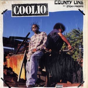 ・アーティスト Coolio ・タイトル County Line / Sticky Fingers ・レーベル・型番 Tommy Boy TB577 ・フォーマット 12インチレコード ・コンディション(盤) 非常に良い(EX) ・コンディション(ジャケット) プレインカバー（元ジャケット／カバー無し） ・コンディション(帯) オビなし ・特記事項 【レーベルに染み】 サンプル画像です。実際の商品の画像ではありません 商品写真はバーコード/カタログ番号に対応したサンプル画像ですので、お送りする商品の画像ではありません。帯やライナーなどの付属品は、特記事項に記載されている場合のみ含まれます。プロモやカラーレコードなどの仕様についても、該当する場合のみ特記事項に記載しています。 【ご購入前に必ずご確認ください】 ・本店サイト(www.recordcity.jp)とは価格、送料が違います ・本店サイト、その他支店のオーダーとは同梱発送できません ・注文確定後に別の注文を頂いた場合、注文同士の同梱は致しかねます。 ・別倉庫から発送しているため、店頭受け渡しは対応しておりません ・一部商品は他の通販サイトでも販売しているため、ご注文のタイミングによっては商品のご用意ができない場合がございます。 ・土日祝日はお休みです 金曜・祝前日9時以降のご連絡またはご入金は、返答または発送が週明け・祝日明けに順次対応となります。 ・ご購入後のキャンセル不可 ご購入後のキャンセルはいかなる理由においてもお受けできません。ご了承の上、ご購入くださいませ。 ・日本郵便(ゆうパック/ゆうメール)によるお届けになります。 ・中古品であることをご理解ください 当ストアでは中古商品を主に販売しております。中古品であることをご理解の上ご購入ください。また、一部商品はRecordCityオンラインストアで試聴可能です。 ・返品について お客様のご都合による返品は一切承っておりません。 表記の内容と実際の商品に相違がある場合、また針飛び等で返品・返金をご希望される場合は、商品の到着後1週間以内にご連絡ください。商品の返送をこちらで確認後、キャンセル・返金を行います。 コンディションVG以下の商品は返品できません。プレイに影響のない表面のこすれ傷、プレス起因のノイズ盤は返品の対象外です。 【コンディション表記】 ・ほぼ新品(M-)(Like New) 完全な新品。未使用。当店ではほぼ使用しません ・非常に良い(EX)(Excellent) 中古盤として美品な状態。わずかな経年を感じるものの傷みを感じさせない、当店基準で最高の状態 ・良い(VG+)(Very Good Plus) 丁寧に扱われた中古品で、軽い使用感がみられる。 ・可(VG)(Acceptable) 使い込まれた中古品で、「良い」よりもさらに使用感がみられる。 ・悪い(VG-)(Bad) 状態が悪いアイテム。使用の保障はなく、再生不可、針飛び、目立つノイズがあるかもしれない。状態によるクレーム不可。返品不可。 ・非常に悪い(G)(Very Bad) 「悪い」よりさらに状態が悪いアイテム。使用の保障はなく、再生不可、針飛び、目立つノイズがあるかもしれない。状態によるクレーム不可。返品不可。 ・ジャンク(Fair)(Junk/Fair) 割れている、反っている、水ダメージがある、カビ、ジャケットが分離している、ひどい書き込み、ひどい擦れなど最低の状態。使用の保障はなく、再生不可、針飛び、目立つノイズがあるかもしれない。状態によるクレーム不可。返品不可。 ・ジャンク(Poor)(Junk/Poor) 割れている、反っている、水ダメージがある、カビ、ジャケットが分離している、ひどい書き込み、ひどい擦れなど最低の状態。使用の保障はなく、再生不可、針飛び、目立つノイズがあるかもしれない。状態によるクレーム不可。返品不可。