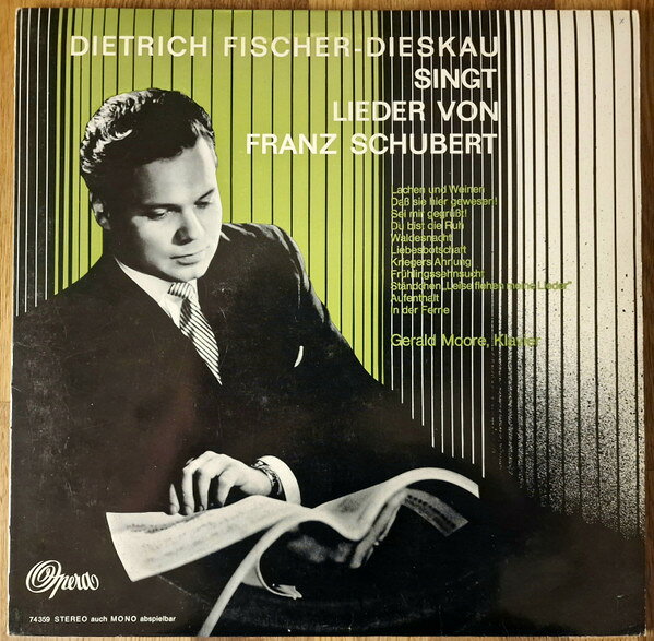・アーティスト Dietrich Fischer-Dieskau , Franz Schubert ・タイトル Singt Lieder von Franz Schubert ・レーベル・型番 Opera 74359 ・フォーマット LPレコード ・コンディション(盤) 良い (VG+) ・コンディション(ジャケット) 良い (VG+) ・コンディション(帯) オビなし ・特記事項 【表カバーに書き込み】 サンプル画像です。実際の商品の画像ではありません 商品写真はバーコード/カタログ番号に対応したサンプル画像ですので、お送りする商品の画像ではありません。帯やライナーなどの付属品は、特記事項に記載されている場合のみ含まれます。プロモやカラーレコードなどの仕様についても、該当する場合のみ特記事項に記載しています。 【ご購入前に必ずご確認ください】 ・本店サイト(www.recordcity.jp)とは価格、送料が違います ・本店サイト、その他支店のオーダーとは同梱発送できません ・注文確定後に別の注文を頂いた場合、注文同士の同梱は致しかねます。 ・別倉庫から発送しているため、店頭受け渡しは対応しておりません ・一部商品は他の通販サイトでも販売しているため、ご注文のタイミングによっては商品のご用意ができない場合がございます。 ・土日祝日はお休みです 金曜・祝前日9時以降のご連絡またはご入金は、返答または発送が週明け・祝日明けに順次対応となります。 ・ご購入後のキャンセル不可 ご購入後のキャンセルはいかなる理由においてもお受けできません。ご了承の上、ご購入くださいませ。 ・日本郵便(ゆうパック/ゆうメール)によるお届けになります。 ・中古品であることをご理解ください 当ストアでは中古商品を主に販売しております。中古品であることをご理解の上ご購入ください。また、一部商品はRecordCityオンラインストアで試聴可能です。 ・返品について お客様のご都合による返品は一切承っておりません。 表記の内容と実際の商品に相違がある場合、また針飛び等で返品・返金をご希望される場合は、商品の到着後1週間以内にご連絡ください。商品の返送をこちらで確認後、キャンセル・返金を行います。 コンディションVG以下の商品は返品できません。プレイに影響のない表面のこすれ傷、プレス起因のノイズ盤は返品の対象外です。 【コンディション表記】 ・ほぼ新品(M-)(Like New) 完全な新品。未使用。当店ではほぼ使用しません ・非常に良い(EX)(Excellent) 中古盤として美品な状態。わずかな経年を感じるものの傷みを感じさせない、当店基準で最高の状態 ・良い(VG+)(Very Good Plus) 丁寧に扱われた中古品で、軽い使用感がみられる。 ・可(VG)(Acceptable) 使い込まれた中古品で、「良い」よりもさらに使用感がみられる。 ・悪い(VG-)(Bad) 状態が悪いアイテム。使用の保障はなく、再生不可、針飛び、目立つノイズがあるかもしれない。状態によるクレーム不可。返品不可。 ・非常に悪い(G)(Very Bad) 「悪い」よりさらに状態が悪いアイテム。使用の保障はなく、再生不可、針飛び、目立つノイズがあるかもしれない。状態によるクレーム不可。返品不可。 ・ジャンク(Fair)(Junk/Fair) 割れている、反っている、水ダメージがある、カビ、ジャケットが分離している、ひどい書き込み、ひどい擦れなど最低の状態。使用の保障はなく、再生不可、針飛び、目立つノイズがあるかもしれない。状態によるクレーム不可。返品不可。 ・ジャンク(Poor)(Junk/Poor) 割れている、反っている、水ダメージがある、カビ、ジャケットが分離している、ひどい書き込み、ひどい擦れなど最低の状態。使用の保障はなく、再生不可、針飛び、目立つノイズがあるかもしれない。状態によるクレーム不可。返品不可。