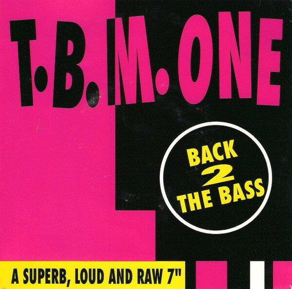 ・アーティスト Tbm1 ・タイトル Back 2 The Bass ・レーベル・型番 BITE 1461217 ・フォーマット 7インチレコード ・コンディション(盤) 良い (VG+) ・コンディション(ジャケット) 良い (VG+) ・コンディション(帯) オビなし ・特記事項 【カバーにリングウェア】【カバーに擦れ】 サンプル画像です。実際の商品の画像ではありません 商品写真はバーコード/カタログ番号に対応したサンプル画像ですので、お送りする商品の画像ではありません。帯やライナーなどの付属品は、特記事項に記載されている場合のみ含まれます。プロモやカラーレコードなどの仕様についても、該当する場合のみ特記事項に記載しています。 【ご購入前に必ずご確認ください】 ・本店サイト(www.recordcity.jp)とは価格、送料が違います ・本店サイト、その他支店のオーダーとは同梱発送できません ・注文確定後に別の注文を頂いた場合、注文同士の同梱は致しかねます。 ・別倉庫から発送しているため、店頭受け渡しは対応しておりません ・一部商品は他の通販サイトでも販売しているため、ご注文のタイミングによっては商品のご用意ができない場合がございます。 ・土日祝日はお休みです 金曜・祝前日9時以降のご連絡またはご入金は、返答または発送が週明け・祝日明けに順次対応となります。 ・ご購入後のキャンセル不可 ご購入後のキャンセルはいかなる理由においてもお受けできません。ご了承の上、ご購入くださいませ。 ・日本郵便(ゆうパック/ゆうメール)によるお届けになります。 ・中古品であることをご理解ください 当ストアでは中古商品を主に販売しております。中古品であることをご理解の上ご購入ください。また、一部商品はRecordCityオンラインストアで試聴可能です。 ・返品について お客様のご都合による返品は一切承っておりません。 表記の内容と実際の商品に相違がある場合、また針飛び等で返品・返金をご希望される場合は、商品の到着後1週間以内にご連絡ください。商品の返送をこちらで確認後、キャンセル・返金を行います。 コンディションVG以下の商品は返品できません。プレイに影響のない表面のこすれ傷、プレス起因のノイズ盤は返品の対象外です。 【コンディション表記】 ・ほぼ新品(M-)(Like New) 完全な新品。未使用。当店ではほぼ使用しません ・非常に良い(EX)(Excellent) 中古盤として美品な状態。わずかな経年を感じるものの傷みを感じさせない、当店基準で最高の状態 ・良い(VG+)(Very Good Plus) 丁寧に扱われた中古品で、軽い使用感がみられる。 ・可(VG)(Acceptable) 使い込まれた中古品で、「良い」よりもさらに使用感がみられる。 ・悪い(VG-)(Bad) 状態が悪いアイテム。使用の保障はなく、再生不可、針飛び、目立つノイズがあるかもしれない。状態によるクレーム不可。返品不可。 ・非常に悪い(G)(Very Bad) 「悪い」よりさらに状態が悪いアイテム。使用の保障はなく、再生不可、針飛び、目立つノイズがあるかもしれない。状態によるクレーム不可。返品不可。 ・ジャンク(Fair)(Junk/Fair) 割れている、反っている、水ダメージがある、カビ、ジャケットが分離している、ひどい書き込み、ひどい擦れなど最低の状態。使用の保障はなく、再生不可、針飛び、目立つノイズがあるかもしれない。状態によるクレーム不可。返品不可。 ・ジャンク(Poor)(Junk/Poor) 割れている、反っている、水ダメージがある、カビ、ジャケットが分離している、ひどい書き込み、ひどい擦れなど最低の状態。使用の保障はなく、再生不可、針飛び、目立つノイズがあるかもしれない。状態によるクレーム不可。返品不可。