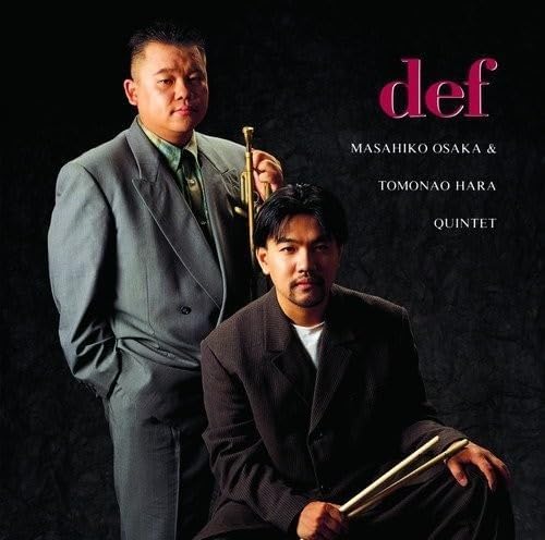 ・アーティスト 大坂昌彦 & 原朋直クインテット ・タイトル def ・レーベル・型番 KING KICJ203 ・フォーマット CD ・コンディション(盤) 良い (VG+) ・コンディション(ジャケット) ・コンディション(帯) オビなし ・特記事項 サンプル画像です。実際の商品の画像ではありません 商品写真はバーコード/カタログ番号に対応したサンプル画像ですので、お送りする商品の画像ではありません。帯やライナーなどの付属品は、特記事項に記載されている場合のみ含まれます。プロモやカラーレコードなどの仕様についても、該当する場合のみ特記事項に記載しています。 【ご購入前に必ずご確認ください】 ・本店サイト(www.recordcity.jp)とは価格、送料が違います ・本店サイト、その他支店のオーダーとは同梱発送できません ・注文確定後に別の注文を頂いた場合、注文同士の同梱は致しかねます。 ・別倉庫から発送しているため、店頭受け渡しは対応しておりません ・一部商品は他の通販サイトでも販売しているため、ご注文のタイミングによっては商品のご用意ができない場合がございます。 ・土日祝日はお休みです 金曜・祝前日9時以降のご連絡またはご入金は、返答または発送が週明け・祝日明けに順次対応となります。 ・ご購入後のキャンセル不可 ご購入後のキャンセルはいかなる理由においてもお受けできません。ご了承の上、ご購入くださいませ。 ・日本郵便(ゆうパック/ゆうメール)によるお届けになります。 ・中古品であることをご理解ください 当ストアでは中古商品を主に販売しております。中古品であることをご理解の上ご購入ください。また、一部商品はRecordCityオンラインストアで試聴可能です。 ・返品について お客様のご都合による返品は一切承っておりません。 表記の内容と実際の商品に相違がある場合、また針飛び等で返品・返金をご希望される場合は、商品の到着後1週間以内にご連絡ください。商品の返送をこちらで確認後、キャンセル・返金を行います。 コンディションVG以下の商品は返品できません。プレイに影響のない表面のこすれ傷、プレス起因のノイズ盤は返品の対象外です。 【コンディション表記】 ・ほぼ新品(M-)(Like New) 完全な新品。未使用。当店ではほぼ使用しません ・非常に良い(EX)(Excellent) 中古盤として美品な状態。わずかな経年を感じるものの傷みを感じさせない、当店基準で最高の状態 ・良い(VG+)(Very Good Plus) 丁寧に扱われた中古品で、軽い使用感がみられる。 ・可(VG)(Acceptable) 使い込まれた中古品で、「良い」よりもさらに使用感がみられる。 ・悪い(VG-)(Bad) 状態が悪いアイテム。使用の保障はなく、再生不可、針飛び、目立つノイズがあるかもしれない。状態によるクレーム不可。返品不可。 ・非常に悪い(G)(Very Bad) 「悪い」よりさらに状態が悪いアイテム。使用の保障はなく、再生不可、針飛び、目立つノイズがあるかもしれない。状態によるクレーム不可。返品不可。 ・ジャンク(Fair)(Junk/Fair) 割れている、反っている、水ダメージがある、カビ、ジャケットが分離している、ひどい書き込み、ひどい擦れなど最低の状態。使用の保障はなく、再生不可、針飛び、目立つノイズがあるかもしれない。状態によるクレーム不可。返品不可。 ・ジャンク(Poor)(Junk/Poor) 割れている、反っている、水ダメージがある、カビ、ジャケットが分離している、ひどい書き込み、ひどい擦れなど最低の状態。使用の保障はなく、再生不可、針飛び、目立つノイズがあるかもしれない。状態によるクレーム不可。返品不可。