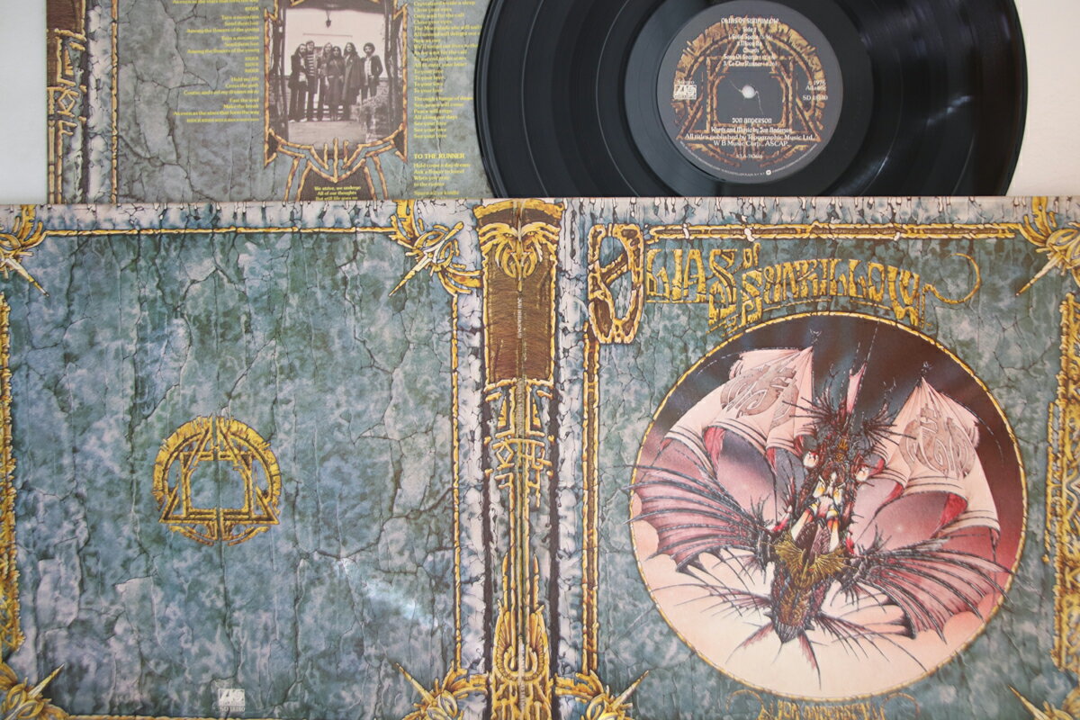 ・アーティスト Jon Anderson ・タイトル Olias Of Sunhillow ・レーベル・型番 ATLANTIC SD18180 ・フォーマット LPレコード ・コンディション(盤) 良い (VG+) ・コンディション(ジャケット) 良い (VG+) ・コンディション(帯) オビなし ・特記事項 実際に発送される商品の画像です 【ご購入前に必ずご確認ください】 ・本店サイト(www.recordcity.jp)とは価格、送料が違います ・本店サイト、その他支店のオーダーとは同梱発送できません ・注文確定後に別の注文を頂いた場合、注文同士の同梱は致しかねます。 ・別倉庫から発送しているため、店頭受け渡しは対応しておりません ・一部商品は他の通販サイトでも販売しているため、ご注文のタイミングによっては商品のご用意ができない場合がございます。 ・土日祝日はお休みです 金曜・祝前日9時以降のご連絡またはご入金は、返答または発送が週明け・祝日明けに順次対応となります。 ・ご購入後のキャンセル不可 ご購入後のキャンセルはいかなる理由においてもお受けできません。ご了承の上、ご購入くださいませ。 ・日本郵便(ゆうパック/ゆうメール)によるお届けになります。 ・中古品であることをご理解ください 当ストアでは中古商品を主に販売しております。中古品であることをご理解の上ご購入ください。また、一部商品はRecordCityオンラインストアで試聴可能です。 ・返品について お客様のご都合による返品は一切承っておりません。 表記の内容と実際の商品に相違がある場合、また針飛び等で返品・返金をご希望される場合は、商品の到着後1週間以内にご連絡ください。商品の返送をこちらで確認後、キャンセル・返金を行います。 コンディションVG以下の商品は返品できません。プレイに影響のない表面のこすれ傷、プレス起因のノイズ盤は返品の対象外です。 【コンディション表記】 ・ほぼ新品(M-)(Like New) 完全な新品。未使用。当店ではほぼ使用しません ・非常に良い(EX)(Excellent) 中古盤として美品な状態。わずかな経年を感じるものの傷みを感じさせない、当店基準で最高の状態 ・良い(VG+)(Very Good Plus) 丁寧に扱われた中古品で、軽い使用感がみられる。 ・可(VG)(Acceptable) 使い込まれた中古品で、「良い」よりもさらに使用感がみられる。 ・悪い(VG-)(Bad) 状態が悪いアイテム。使用の保障はなく、再生不可、針飛び、目立つノイズがあるかもしれない。状態によるクレーム不可。返品不可。 ・非常に悪い(G)(Very Bad) 「悪い」よりさらに状態が悪いアイテム。使用の保障はなく、再生不可、針飛び、目立つノイズがあるかもしれない。状態によるクレーム不可。返品不可。 ・ジャンク(Fair)(Junk/Fair) 割れている、反っている、水ダメージがある、カビ、ジャケットが分離している、ひどい書き込み、ひどい擦れなど最低の状態。使用の保障はなく、再生不可、針飛び、目立つノイズがあるかもしれない。状態によるクレーム不可。返品不可。 ・ジャンク(Poor)(Junk/Poor) 割れている、反っている、水ダメージがある、カビ、ジャケットが分離している、ひどい書き込み、ひどい擦れなど最低の状態。使用の保障はなく、再生不可、針飛び、目立つノイズがあるかもしれない。状態によるクレーム不可。返品不可。