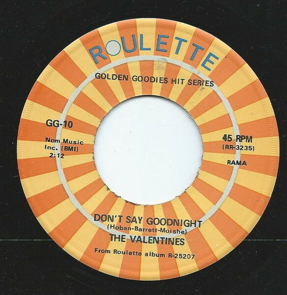 ・アーティスト Valentines / Downbeats, Jimmy Wright & His Orchestra ・タイトル Don't Say Goodnight / China Doll ・レーベル・型番 Roulette GG10 ・フォーマット 7インチレコード ・コンディション(盤) 非常に良い(EX) ・コンディション(ジャケット) プレインカバー（元ジャケット／カバー無し） ・コンディション(帯) オビなし ・特記事項 サンプル画像です。実際の商品の画像ではありません 商品写真はバーコード/カタログ番号に対応したサンプル画像ですので、お送りする商品の画像ではありません。帯やライナーなどの付属品は、特記事項に記載されている場合のみ含まれます。プロモやカラーレコードなどの仕様についても、該当する場合のみ特記事項に記載しています。 【ご購入前に必ずご確認ください】 ・本店サイト(www.recordcity.jp)とは価格、送料が違います ・本店サイト、その他支店のオーダーとは同梱発送できません ・注文確定後に別の注文を頂いた場合、注文同士の同梱は致しかねます。 ・別倉庫から発送しているため、店頭受け渡しは対応しておりません ・一部商品は他の通販サイトでも販売しているため、ご注文のタイミングによっては商品のご用意ができない場合がございます。 ・土日祝日はお休みです 金曜・祝前日9時以降のご連絡またはご入金は、返答または発送が週明け・祝日明けに順次対応となります。 ・ご購入後のキャンセル不可 ご購入後のキャンセルはいかなる理由においてもお受けできません。ご了承の上、ご購入くださいませ。 ・日本郵便(ゆうパック/ゆうメール)によるお届けになります。 ・中古品であることをご理解ください 当ストアでは中古商品を主に販売しております。中古品であることをご理解の上ご購入ください。また、一部商品はRecordCityオンラインストアで試聴可能です。 ・返品について お客様のご都合による返品は一切承っておりません。 表記の内容と実際の商品に相違がある場合、また針飛び等で返品・返金をご希望される場合は、商品の到着後1週間以内にご連絡ください。商品の返送をこちらで確認後、キャンセル・返金を行います。 コンディションVG以下の商品は返品できません。プレイに影響のない表面のこすれ傷、プレス起因のノイズ盤は返品の対象外です。 【コンディション表記】 ・ほぼ新品(M-)(Like New) 完全な新品。未使用。当店ではほぼ使用しません ・非常に良い(EX)(Excellent) 中古盤として美品な状態。わずかな経年を感じるものの傷みを感じさせない、当店基準で最高の状態 ・良い(VG+)(Very Good Plus) 丁寧に扱われた中古品で、軽い使用感がみられる。 ・可(VG)(Acceptable) 使い込まれた中古品で、「良い」よりもさらに使用感がみられる。 ・悪い(VG-)(Bad) 状態が悪いアイテム。使用の保障はなく、再生不可、針飛び、目立つノイズがあるかもしれない。状態によるクレーム不可。返品不可。 ・非常に悪い(G)(Very Bad) 「悪い」よりさらに状態が悪いアイテム。使用の保障はなく、再生不可、針飛び、目立つノイズがあるかもしれない。状態によるクレーム不可。返品不可。 ・ジャンク(Fair)(Junk/Fair) 割れている、反っている、水ダメージがある、カビ、ジャケットが分離している、ひどい書き込み、ひどい擦れなど最低の状態。使用の保障はなく、再生不可、針飛び、目立つノイズがあるかもしれない。状態によるクレーム不可。返品不可。 ・ジャンク(Poor)(Junk/Poor) 割れている、反っている、水ダメージがある、カビ、ジャケットが分離している、ひどい書き込み、ひどい擦れなど最低の状態。使用の保障はなく、再生不可、針飛び、目立つノイズがあるかもしれない。状態によるクレーム不可。返品不可。