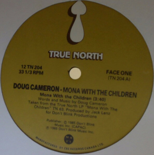 ・アーティスト Doug Cameron ・タイトル Mona With The Children ・レーベル・型番 True North 12TN204 ・フォーマット 12インチレコード ・コンディション(盤) 良い (VG+) ・コンディション(ジャケット) プレインカバー（元ジャケット／カバー無し） ・コンディション(帯) オビなし ・特記事項 サンプル画像です。実際の商品の画像ではありません 商品写真はバーコード/カタログ番号に対応したサンプル画像ですので、お送りする商品の画像ではありません。帯やライナーなどの付属品は、特記事項に記載されている場合のみ含まれます。プロモやカラーレコードなどの仕様についても、該当する場合のみ特記事項に記載しています。 【ご購入前に必ずご確認ください】 ・本店サイト(www.recordcity.jp)とは価格、送料が違います ・本店サイト、その他支店のオーダーとは同梱発送できません ・注文確定後に別の注文を頂いた場合、注文同士の同梱は致しかねます。 ・別倉庫から発送しているため、店頭受け渡しは対応しておりません ・一部商品は他の通販サイトでも販売しているため、ご注文のタイミングによっては商品のご用意ができない場合がございます。 ・土日祝日はお休みです 金曜・祝前日9時以降のご連絡またはご入金は、返答または発送が週明け・祝日明けに順次対応となります。 ・ご購入後のキャンセル不可 ご購入後のキャンセルはいかなる理由においてもお受けできません。ご了承の上、ご購入くださいませ。 ・日本郵便(ゆうパック/ゆうメール)によるお届けになります。 ・中古品であることをご理解ください 当ストアでは中古商品を主に販売しております。中古品であることをご理解の上ご購入ください。また、一部商品はRecordCityオンラインストアで試聴可能です。 ・返品について お客様のご都合による返品は一切承っておりません。 表記の内容と実際の商品に相違がある場合、また針飛び等で返品・返金をご希望される場合は、商品の到着後1週間以内にご連絡ください。商品の返送をこちらで確認後、キャンセル・返金を行います。 コンディションVG以下の商品は返品できません。プレイに影響のない表面のこすれ傷、プレス起因のノイズ盤は返品の対象外です。 【コンディション表記】 ・ほぼ新品(M-)(Like New) 完全な新品。未使用。当店ではほぼ使用しません ・非常に良い(EX)(Excellent) 中古盤として美品な状態。わずかな経年を感じるものの傷みを感じさせない、当店基準で最高の状態 ・良い(VG+)(Very Good Plus) 丁寧に扱われた中古品で、軽い使用感がみられる。 ・可(VG)(Acceptable) 使い込まれた中古品で、「良い」よりもさらに使用感がみられる。 ・悪い(VG-)(Bad) 状態が悪いアイテム。使用の保障はなく、再生不可、針飛び、目立つノイズがあるかもしれない。状態によるクレーム不可。返品不可。 ・非常に悪い(G)(Very Bad) 「悪い」よりさらに状態が悪いアイテム。使用の保障はなく、再生不可、針飛び、目立つノイズがあるかもしれない。状態によるクレーム不可。返品不可。 ・ジャンク(Fair)(Junk/Fair) 割れている、反っている、水ダメージがある、カビ、ジャケットが分離している、ひどい書き込み、ひどい擦れなど最低の状態。使用の保障はなく、再生不可、針飛び、目立つノイズがあるかもしれない。状態によるクレーム不可。返品不可。 ・ジャンク(Poor)(Junk/Poor) 割れている、反っている、水ダメージがある、カビ、ジャケットが分離している、ひどい書き込み、ひどい擦れなど最低の状態。使用の保障はなく、再生不可、針飛び、目立つノイズがあるかもしれない。状態によるクレーム不可。返品不可。