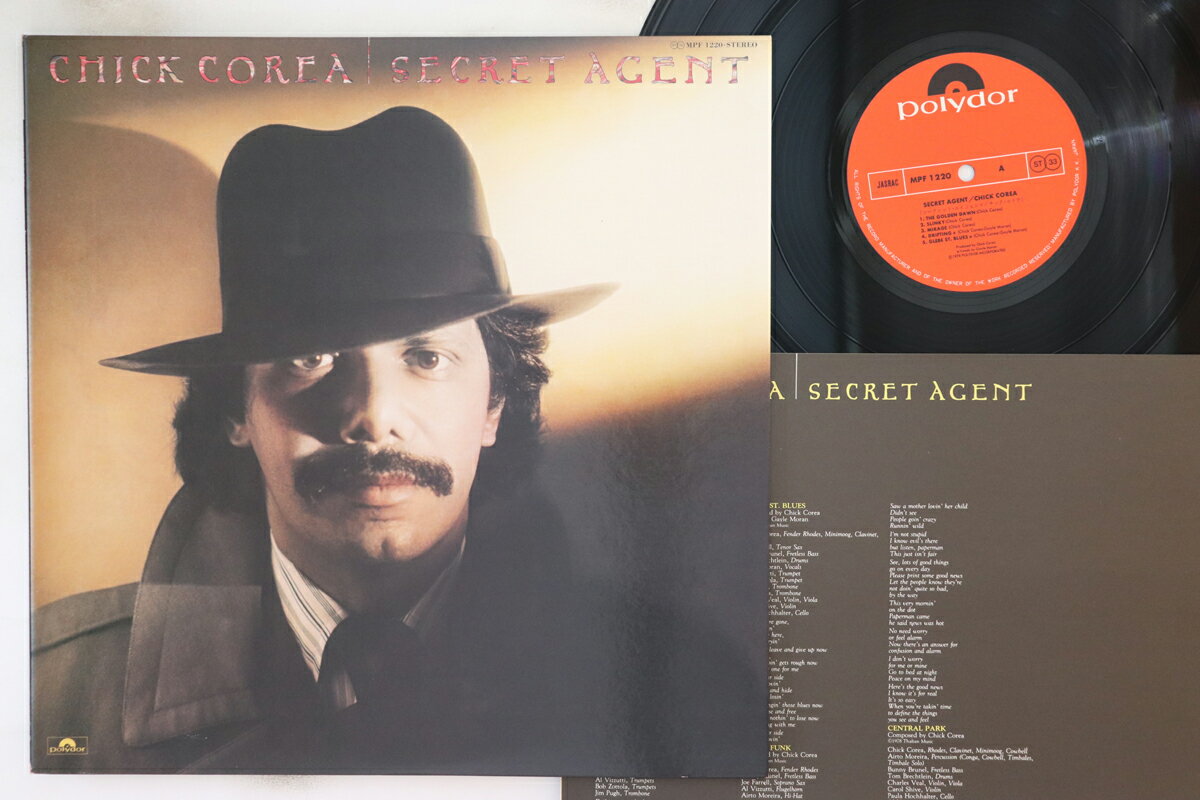 ・アーティスト Chick Corea ・タイトル Secret Agent ・レーベル・型番 POLYDOR MPF1220 ・フォーマット LPレコード ・コンディション(盤) 良い (VG+) ・コンディション(ジャケット) 良い (VG+) ・コンディション(帯) オビなし ・特記事項 【ライナー付き】 【盤にヘアライン】 実際に発送される商品の画像です 【ご購入前に必ずご確認ください】 ・本店サイト(www.recordcity.jp)とは価格、送料が違います ・本店サイト、その他支店のオーダーとは同梱発送できません ・注文確定後に別の注文を頂いた場合、注文同士の同梱は致しかねます。 ・別倉庫から発送しているため、店頭受け渡しは対応しておりません ・一部商品は他の通販サイトでも販売しているため、ご注文のタイミングによっては商品のご用意ができない場合がございます。 ・土日祝日はお休みです 金曜・祝前日9時以降のご連絡またはご入金は、返答または発送が週明け・祝日明けに順次対応となります。 ・ご購入後のキャンセル不可 ご購入後のキャンセルはいかなる理由においてもお受けできません。ご了承の上、ご購入くださいませ。 ・日本郵便(ゆうパック/ゆうメール)によるお届けになります。 ・中古品であることをご理解ください 当ストアでは中古商品を主に販売しております。中古品であることをご理解の上ご購入ください。また、一部商品はRecordCityオンラインストアで試聴可能です。 ・返品について お客様のご都合による返品は一切承っておりません。 表記の内容と実際の商品に相違がある場合、また針飛び等で返品・返金をご希望される場合は、商品の到着後1週間以内にご連絡ください。商品の返送をこちらで確認後、キャンセル・返金を行います。 コンディションVG以下の商品は返品できません。プレイに影響のない表面のこすれ傷、プレス起因のノイズ盤は返品の対象外です。 【コンディション表記】 ・ほぼ新品(M-)(Like New) 完全な新品。未使用。当店ではほぼ使用しません ・非常に良い(EX)(Excellent) 中古盤として美品な状態。わずかな経年を感じるものの傷みを感じさせない、当店基準で最高の状態 ・良い(VG+)(Very Good Plus) 丁寧に扱われた中古品で、軽い使用感がみられる。 ・可(VG)(Acceptable) 使い込まれた中古品で、「良い」よりもさらに使用感がみられる。 ・悪い(VG-)(Bad) 状態が悪いアイテム。使用の保障はなく、再生不可、針飛び、目立つノイズがあるかもしれない。状態によるクレーム不可。返品不可。 ・非常に悪い(G)(Very Bad) 「悪い」よりさらに状態が悪いアイテム。使用の保障はなく、再生不可、針飛び、目立つノイズがあるかもしれない。状態によるクレーム不可。返品不可。 ・ジャンク(Fair)(Junk/Fair) 割れている、反っている、水ダメージがある、カビ、ジャケットが分離している、ひどい書き込み、ひどい擦れなど最低の状態。使用の保障はなく、再生不可、針飛び、目立つノイズがあるかもしれない。状態によるクレーム不可。返品不可。 ・ジャンク(Poor)(Junk/Poor) 割れている、反っている、水ダメージがある、カビ、ジャケットが分離している、ひどい書き込み、ひどい擦れなど最低の状態。使用の保障はなく、再生不可、針飛び、目立つノイズがあるかもしれない。状態によるクレーム不可。返品不可。