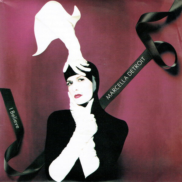 ・アーティスト Marcella Detroit ・タイトル I Believe ・レーベル・型番 London Records LON347 ・フォーマット 7インチレコード ・コンディション(盤) 良い (VG+) ・コンディション(ジャケット) 可 (VG) ・コンディション(帯) オビなし ・特記事項 【カバーにリングウェア】【カバー抜け】 サンプル画像です。実際の商品の画像ではありません 商品写真はバーコード/カタログ番号に対応したサンプル画像ですので、お送りする商品の画像ではありません。帯やライナーなどの付属品は、特記事項に記載されている場合のみ含まれます。プロモやカラーレコードなどの仕様についても、該当する場合のみ特記事項に記載しています。 【ご購入前に必ずご確認ください】 ・本店サイト(www.recordcity.jp)とは価格、送料が違います ・本店サイト、その他支店のオーダーとは同梱発送できません ・注文確定後に別の注文を頂いた場合、注文同士の同梱は致しかねます。 ・別倉庫から発送しているため、店頭受け渡しは対応しておりません ・一部商品は他の通販サイトでも販売しているため、ご注文のタイミングによっては商品のご用意ができない場合がございます。 ・土日祝日はお休みです 金曜・祝前日9時以降のご連絡またはご入金は、返答または発送が週明け・祝日明けに順次対応となります。 ・ご購入後のキャンセル不可 ご購入後のキャンセルはいかなる理由においてもお受けできません。ご了承の上、ご購入くださいませ。 ・日本郵便(ゆうパック/ゆうメール)によるお届けになります。 ・中古品であることをご理解ください 当ストアでは中古商品を主に販売しております。中古品であることをご理解の上ご購入ください。また、一部商品はRecordCityオンラインストアで試聴可能です。 ・返品について お客様のご都合による返品は一切承っておりません。 表記の内容と実際の商品に相違がある場合、また針飛び等で返品・返金をご希望される場合は、商品の到着後1週間以内にご連絡ください。商品の返送をこちらで確認後、キャンセル・返金を行います。 コンディションVG以下の商品は返品できません。プレイに影響のない表面のこすれ傷、プレス起因のノイズ盤は返品の対象外です。 【コンディション表記】 ・ほぼ新品(M-)(Like New) 完全な新品。未使用。当店ではほぼ使用しません ・非常に良い(EX)(Excellent) 中古盤として美品な状態。わずかな経年を感じるものの傷みを感じさせない、当店基準で最高の状態 ・良い(VG+)(Very Good Plus) 丁寧に扱われた中古品で、軽い使用感がみられる。 ・可(VG)(Acceptable) 使い込まれた中古品で、「良い」よりもさらに使用感がみられる。 ・悪い(VG-)(Bad) 状態が悪いアイテム。使用の保障はなく、再生不可、針飛び、目立つノイズがあるかもしれない。状態によるクレーム不可。返品不可。 ・非常に悪い(G)(Very Bad) 「悪い」よりさらに状態が悪いアイテム。使用の保障はなく、再生不可、針飛び、目立つノイズがあるかもしれない。状態によるクレーム不可。返品不可。 ・ジャンク(Fair)(Junk/Fair) 割れている、反っている、水ダメージがある、カビ、ジャケットが分離している、ひどい書き込み、ひどい擦れなど最低の状態。使用の保障はなく、再生不可、針飛び、目立つノイズがあるかもしれない。状態によるクレーム不可。返品不可。 ・ジャンク(Poor)(Junk/Poor) 割れている、反っている、水ダメージがある、カビ、ジャケットが分離している、ひどい書き込み、ひどい擦れなど最低の状態。使用の保障はなく、再生不可、針飛び、目立つノイズがあるかもしれない。状態によるクレーム不可。返品不可。