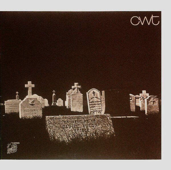 ・アーティスト CWT ・タイトル Hundredweight (-180g) ・レーベル・型番 Missing Vinyl MV012 ・フォーマット LPレコード ・コンディション(盤) 新品 (M) ・コンディション(ジャケット) 新品 (M) ・コンディション(帯) オビなし ・特記事項 【未開封】 サンプル画像です。実際の商品の画像ではありません 商品写真はバーコード/カタログ番号に対応したサンプル画像ですので、お送りする商品の画像ではありません。帯やライナーなどの付属品は、特記事項に記載されている場合のみ含まれます。プロモやカラーレコードなどの仕様についても、該当する場合のみ特記事項に記載しています。 【ご購入前に必ずご確認ください】 ・本店サイト(www.recordcity.jp)とは価格、送料が違います ・本店サイト、その他支店のオーダーとは同梱発送できません ・注文確定後に別の注文を頂いた場合、注文同士の同梱は致しかねます。 ・別倉庫から発送しているため、店頭受け渡しは対応しておりません ・一部商品は他の通販サイトでも販売しているため、ご注文のタイミングによっては商品のご用意ができない場合がございます。 ・土日祝日はお休みです 金曜・祝前日9時以降のご連絡またはご入金は、返答または発送が週明け・祝日明けに順次対応となります。 ・ご購入後のキャンセル不可 ご購入後のキャンセルはいかなる理由においてもお受けできません。ご了承の上、ご購入くださいませ。 ・日本郵便(ゆうパック/ゆうメール)によるお届けになります。 ・中古品であることをご理解ください 当ストアでは中古商品を主に販売しております。中古品であることをご理解の上ご購入ください。また、一部商品はRecordCityオンラインストアで試聴可能です。 ・返品について お客様のご都合による返品は一切承っておりません。 表記の内容と実際の商品に相違がある場合、また針飛び等で返品・返金をご希望される場合は、商品の到着後1週間以内にご連絡ください。商品の返送をこちらで確認後、キャンセル・返金を行います。 コンディションVG以下の商品は返品できません。プレイに影響のない表面のこすれ傷、プレス起因のノイズ盤は返品の対象外です。 【コンディション表記】 ・ほぼ新品(M-)(Like New) 完全な新品。未使用。当店ではほぼ使用しません ・非常に良い(EX)(Excellent) 中古盤として美品な状態。わずかな経年を感じるものの傷みを感じさせない、当店基準で最高の状態 ・良い(VG+)(Very Good Plus) 丁寧に扱われた中古品で、軽い使用感がみられる。 ・可(VG)(Acceptable) 使い込まれた中古品で、「良い」よりもさらに使用感がみられる。 ・悪い(VG-)(Bad) 状態が悪いアイテム。使用の保障はなく、再生不可、針飛び、目立つノイズがあるかもしれない。状態によるクレーム不可。返品不可。 ・非常に悪い(G)(Very Bad) 「悪い」よりさらに状態が悪いアイテム。使用の保障はなく、再生不可、針飛び、目立つノイズがあるかもしれない。状態によるクレーム不可。返品不可。 ・ジャンク(Fair)(Junk/Fair) 割れている、反っている、水ダメージがある、カビ、ジャケットが分離している、ひどい書き込み、ひどい擦れなど最低の状態。使用の保障はなく、再生不可、針飛び、目立つノイズがあるかもしれない。状態によるクレーム不可。返品不可。 ・ジャンク(Poor)(Junk/Poor) 割れている、反っている、水ダメージがある、カビ、ジャケットが分離している、ひどい書き込み、ひどい擦れなど最低の状態。使用の保障はなく、再生不可、針飛び、目立つノイズがあるかもしれない。状態によるクレーム不可。返品不可。