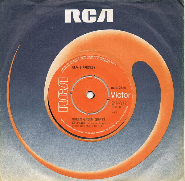 ・アーティスト Elvis Presley ・タイトル Green Green Grass Of Home ・レーベル・型番 RCA Victor RCA2635 ・フォーマット 7インチレコード ・コンディション(盤) 良い (VG+) ・コンディション(ジャケット) プレインカバー（元ジャケット／カバー無し） ・コンディション(帯) オビなし ・特記事項 【盤曇り】【盤に薄い跡】 サンプル画像です。実際の商品の画像ではありません 商品写真はバーコード/カタログ番号に対応したサンプル画像ですので、お送りする商品の画像ではありません。帯やライナーなどの付属品は、特記事項に記載されている場合のみ含まれます。プロモやカラーレコードなどの仕様についても、該当する場合のみ特記事項に記載しています。 【ご購入前に必ずご確認ください】 ・本店サイト(www.recordcity.jp)とは価格、送料が違います ・本店サイト、その他支店のオーダーとは同梱発送できません ・注文確定後に別の注文を頂いた場合、注文同士の同梱は致しかねます。 ・別倉庫から発送しているため、店頭受け渡しは対応しておりません ・一部商品は他の通販サイトでも販売しているため、ご注文のタイミングによっては商品のご用意ができない場合がございます。 ・土日祝日はお休みです 金曜・祝前日9時以降のご連絡またはご入金は、返答または発送が週明け・祝日明けに順次対応となります。 ・ご購入後のキャンセル不可 ご購入後のキャンセルはいかなる理由においてもお受けできません。ご了承の上、ご購入くださいませ。 ・日本郵便(ゆうパック/ゆうメール)によるお届けになります。 ・中古品であることをご理解ください 当ストアでは中古商品を主に販売しております。中古品であることをご理解の上ご購入ください。また、一部商品はRecordCityオンラインストアで試聴可能です。 ・返品について お客様のご都合による返品は一切承っておりません。 表記の内容と実際の商品に相違がある場合、また針飛び等で返品・返金をご希望される場合は、商品の到着後1週間以内にご連絡ください。商品の返送をこちらで確認後、キャンセル・返金を行います。 コンディションVG以下の商品は返品できません。プレイに影響のない表面のこすれ傷、プレス起因のノイズ盤は返品の対象外です。 【コンディション表記】 ・ほぼ新品(M-)(Like New) 完全な新品。未使用。当店ではほぼ使用しません ・非常に良い(EX)(Excellent) 中古盤として美品な状態。わずかな経年を感じるものの傷みを感じさせない、当店基準で最高の状態 ・良い(VG+)(Very Good Plus) 丁寧に扱われた中古品で、軽い使用感がみられる。 ・可(VG)(Acceptable) 使い込まれた中古品で、「良い」よりもさらに使用感がみられる。 ・悪い(VG-)(Bad) 状態が悪いアイテム。使用の保障はなく、再生不可、針飛び、目立つノイズがあるかもしれない。状態によるクレーム不可。返品不可。 ・非常に悪い(G)(Very Bad) 「悪い」よりさらに状態が悪いアイテム。使用の保障はなく、再生不可、針飛び、目立つノイズがあるかもしれない。状態によるクレーム不可。返品不可。 ・ジャンク(Fair)(Junk/Fair) 割れている、反っている、水ダメージがある、カビ、ジャケットが分離している、ひどい書き込み、ひどい擦れなど最低の状態。使用の保障はなく、再生不可、針飛び、目立つノイズがあるかもしれない。状態によるクレーム不可。返品不可。 ・ジャンク(Poor)(Junk/Poor) 割れている、反っている、水ダメージがある、カビ、ジャケットが分離している、ひどい書き込み、ひどい擦れなど最低の状態。使用の保障はなく、再生不可、針飛び、目立つノイズがあるかもしれない。状態によるクレーム不可。返品不可。