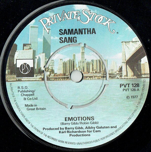 ・アーティスト Samantha Sang ・タイトル Emotions ・レーベル・型番 Private Stock PVT128 ・フォーマット 7インチレコード ・コンディション(盤) 非常に良い(EX) ・コンディション(ジャケット) プレインカバー（元ジャケット／カバー無し） ・コンディション(帯) オビなし ・特記事項 サンプル画像です。実際の商品の画像ではありません 商品写真はバーコード/カタログ番号に対応したサンプル画像ですので、お送りする商品の画像ではありません。帯やライナーなどの付属品は、特記事項に記載されている場合のみ含まれます。プロモやカラーレコードなどの仕様についても、該当する場合のみ特記事項に記載しています。 【ご購入前に必ずご確認ください】 ・本店サイト(www.recordcity.jp)とは価格、送料が違います ・本店サイト、その他支店のオーダーとは同梱発送できません ・注文確定後に別の注文を頂いた場合、注文同士の同梱は致しかねます。 ・別倉庫から発送しているため、店頭受け渡しは対応しておりません ・一部商品は他の通販サイトでも販売しているため、ご注文のタイミングによっては商品のご用意ができない場合がございます。 ・土日祝日はお休みです 金曜・祝前日9時以降のご連絡またはご入金は、返答または発送が週明け・祝日明けに順次対応となります。 ・ご購入後のキャンセル不可 ご購入後のキャンセルはいかなる理由においてもお受けできません。ご了承の上、ご購入くださいませ。 ・日本郵便(ゆうパック/ゆうメール)によるお届けになります。 ・中古品であることをご理解ください 当ストアでは中古商品を主に販売しております。中古品であることをご理解の上ご購入ください。また、一部商品はRecordCityオンラインストアで試聴可能です。 ・返品について お客様のご都合による返品は一切承っておりません。 表記の内容と実際の商品に相違がある場合、また針飛び等で返品・返金をご希望される場合は、商品の到着後1週間以内にご連絡ください。商品の返送をこちらで確認後、キャンセル・返金を行います。 コンディションVG以下の商品は返品できません。プレイに影響のない表面のこすれ傷、プレス起因のノイズ盤は返品の対象外です。 【コンディション表記】 ・ほぼ新品(M-)(Like New) 完全な新品。未使用。当店ではほぼ使用しません ・非常に良い(EX)(Excellent) 中古盤として美品な状態。わずかな経年を感じるものの傷みを感じさせない、当店基準で最高の状態 ・良い(VG+)(Very Good Plus) 丁寧に扱われた中古品で、軽い使用感がみられる。 ・可(VG)(Acceptable) 使い込まれた中古品で、「良い」よりもさらに使用感がみられる。 ・悪い(VG-)(Bad) 状態が悪いアイテム。使用の保障はなく、再生不可、針飛び、目立つノイズがあるかもしれない。状態によるクレーム不可。返品不可。 ・非常に悪い(G)(Very Bad) 「悪い」よりさらに状態が悪いアイテム。使用の保障はなく、再生不可、針飛び、目立つノイズがあるかもしれない。状態によるクレーム不可。返品不可。 ・ジャンク(Fair)(Junk/Fair) 割れている、反っている、水ダメージがある、カビ、ジャケットが分離している、ひどい書き込み、ひどい擦れなど最低の状態。使用の保障はなく、再生不可、針飛び、目立つノイズがあるかもしれない。状態によるクレーム不可。返品不可。 ・ジャンク(Poor)(Junk/Poor) 割れている、反っている、水ダメージがある、カビ、ジャケットが分離している、ひどい書き込み、ひどい擦れなど最低の状態。使用の保障はなく、再生不可、針飛び、目立つノイズがあるかもしれない。状態によるクレーム不可。返品不可。