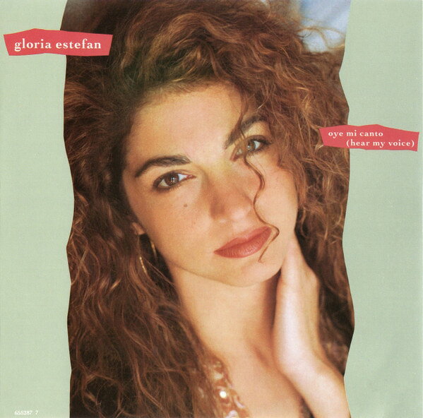 ・アーティスト Gloria Estefan ・タイトル Oye Mi Canto (Hear My Voice) ・レーベル・型番 Epic 6552877 ・フォーマット 7インチレコード ・コンディション(盤) 良い (VG+) ・コンディション(ジャケット) 可 (VG) ・コンディション(帯) オビなし ・特記事項 【カバーにシール付着】【カバー折れ/しわ】 サンプル画像です。実際の商品の画像ではありません 商品写真はバーコード/カタログ番号に対応したサンプル画像ですので、お送りする商品の画像ではありません。帯やライナーなどの付属品は、特記事項に記載されている場合のみ含まれます。プロモやカラーレコードなどの仕様についても、該当する場合のみ特記事項に記載しています。 【ご購入前に必ずご確認ください】 ・本店サイト(www.recordcity.jp)とは価格、送料が違います ・本店サイト、その他支店のオーダーとは同梱発送できません ・注文確定後に別の注文を頂いた場合、注文同士の同梱は致しかねます。 ・別倉庫から発送しているため、店頭受け渡しは対応しておりません ・一部商品は他の通販サイトでも販売しているため、ご注文のタイミングによっては商品のご用意ができない場合がございます。 ・土日祝日はお休みです 金曜・祝前日9時以降のご連絡またはご入金は、返答または発送が週明け・祝日明けに順次対応となります。 ・ご購入後のキャンセル不可 ご購入後のキャンセルはいかなる理由においてもお受けできません。ご了承の上、ご購入くださいませ。 ・日本郵便(ゆうパック/ゆうメール)によるお届けになります。 ・中古品であることをご理解ください 当ストアでは中古商品を主に販売しております。中古品であることをご理解の上ご購入ください。また、一部商品はRecordCityオンラインストアで試聴可能です。 ・返品について お客様のご都合による返品は一切承っておりません。 表記の内容と実際の商品に相違がある場合、また針飛び等で返品・返金をご希望される場合は、商品の到着後1週間以内にご連絡ください。商品の返送をこちらで確認後、キャンセル・返金を行います。 コンディションVG以下の商品は返品できません。プレイに影響のない表面のこすれ傷、プレス起因のノイズ盤は返品の対象外です。 【コンディション表記】 ・ほぼ新品(M-)(Like New) 完全な新品。未使用。当店ではほぼ使用しません ・非常に良い(EX)(Excellent) 中古盤として美品な状態。わずかな経年を感じるものの傷みを感じさせない、当店基準で最高の状態 ・良い(VG+)(Very Good Plus) 丁寧に扱われた中古品で、軽い使用感がみられる。 ・可(VG)(Acceptable) 使い込まれた中古品で、「良い」よりもさらに使用感がみられる。 ・悪い(VG-)(Bad) 状態が悪いアイテム。使用の保障はなく、再生不可、針飛び、目立つノイズがあるかもしれない。状態によるクレーム不可。返品不可。 ・非常に悪い(G)(Very Bad) 「悪い」よりさらに状態が悪いアイテム。使用の保障はなく、再生不可、針飛び、目立つノイズがあるかもしれない。状態によるクレーム不可。返品不可。 ・ジャンク(Fair)(Junk/Fair) 割れている、反っている、水ダメージがある、カビ、ジャケットが分離している、ひどい書き込み、ひどい擦れなど最低の状態。使用の保障はなく、再生不可、針飛び、目立つノイズがあるかもしれない。状態によるクレーム不可。返品不可。 ・ジャンク(Poor)(Junk/Poor) 割れている、反っている、水ダメージがある、カビ、ジャケットが分離している、ひどい書き込み、ひどい擦れなど最低の状態。使用の保障はなく、再生不可、針飛び、目立つノイズがあるかもしれない。状態によるクレーム不可。返品不可。