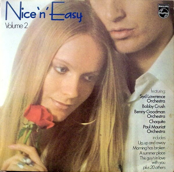 ・アーティスト Various ・タイトル Nice 'n' Easy Volume 2 ・レーベル・型番 ・フォーマット LPレコード ・コンディション(盤) 良い (VG+) ・コンディション(ジャケット) 良い (VG+) ・コンディション(帯) オビなし ・特記事項 サンプル画像です。実際の商品の画像ではありません 商品写真はバーコード/カタログ番号に対応したサンプル画像ですので、お送りする商品の画像ではありません。帯やライナーなどの付属品は、特記事項に記載されている場合のみ含まれます。プロモやカラーレコードなどの仕様についても、該当する場合のみ特記事項に記載しています。 【ご購入前に必ずご確認ください】 ・本店サイト(www.recordcity.jp)とは価格、送料が違います ・本店サイト、その他支店のオーダーとは同梱発送できません ・注文確定後に別の注文を頂いた場合、注文同士の同梱は致しかねます。 ・別倉庫から発送しているため、店頭受け渡しは対応しておりません ・一部商品は他の通販サイトでも販売しているため、ご注文のタイミングによっては商品のご用意ができない場合がございます。 ・土日祝日はお休みです 金曜・祝前日9時以降のご連絡またはご入金は、返答または発送が週明け・祝日明けに順次対応となります。 ・ご購入後のキャンセル不可 ご購入後のキャンセルはいかなる理由においてもお受けできません。ご了承の上、ご購入くださいませ。 ・日本郵便(ゆうパック/ゆうメール)によるお届けになります。 ・中古品であることをご理解ください 当ストアでは中古商品を主に販売しております。中古品であることをご理解の上ご購入ください。また、一部商品はRecordCityオンラインストアで試聴可能です。 ・返品について お客様のご都合による返品は一切承っておりません。 表記の内容と実際の商品に相違がある場合、また針飛び等で返品・返金をご希望される場合は、商品の到着後1週間以内にご連絡ください。商品の返送をこちらで確認後、キャンセル・返金を行います。 コンディションVG以下の商品は返品できません。プレイに影響のない表面のこすれ傷、プレス起因のノイズ盤は返品の対象外です。 【コンディション表記】 ・ほぼ新品(M-)(Like New) 完全な新品。未使用。当店ではほぼ使用しません ・非常に良い(EX)(Excellent) 中古盤として美品な状態。わずかな経年を感じるものの傷みを感じさせない、当店基準で最高の状態 ・良い(VG+)(Very Good Plus) 丁寧に扱われた中古品で、軽い使用感がみられる。 ・可(VG)(Acceptable) 使い込まれた中古品で、「良い」よりもさらに使用感がみられる。 ・悪い(VG-)(Bad) 状態が悪いアイテム。使用の保障はなく、再生不可、針飛び、目立つノイズがあるかもしれない。状態によるクレーム不可。返品不可。 ・非常に悪い(G)(Very Bad) 「悪い」よりさらに状態が悪いアイテム。使用の保障はなく、再生不可、針飛び、目立つノイズがあるかもしれない。状態によるクレーム不可。返品不可。 ・ジャンク(Fair)(Junk/Fair) 割れている、反っている、水ダメージがある、カビ、ジャケットが分離している、ひどい書き込み、ひどい擦れなど最低の状態。使用の保障はなく、再生不可、針飛び、目立つノイズがあるかもしれない。状態によるクレーム不可。返品不可。 ・ジャンク(Poor)(Junk/Poor) 割れている、反っている、水ダメージがある、カビ、ジャケットが分離している、ひどい書き込み、ひどい擦れなど最低の状態。使用の保障はなく、再生不可、針飛び、目立つノイズがあるかもしれない。状態によるクレーム不可。返品不可。