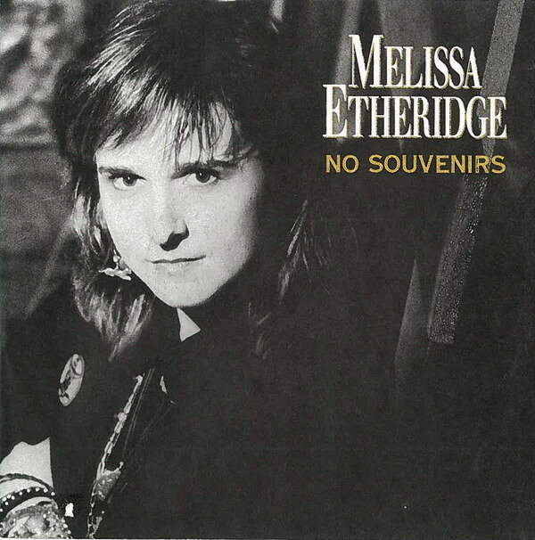 ・アーティスト Melissa Etheridge ・タイトル No Souvenirs ・レーベル・型番 ISLAND 112607 ・フォーマット 7インチレコード ・コンディション(盤) 可 (VG) ・コンディション(ジャケット) 可 (VG) ・コンディション(帯) オビなし ・特記事項 【カバー折れ/しわ】【カバーに擦れ】【盤に目立った跡】 サンプル画像です。実際の商品の画像ではありません 商品写真はバーコード/カタログ番号に対応したサンプル画像ですので、お送りする商品の画像ではありません。帯やライナーなどの付属品は、特記事項に記載されている場合のみ含まれます。プロモやカラーレコードなどの仕様についても、該当する場合のみ特記事項に記載しています。 【ご購入前に必ずご確認ください】 ・本店サイト(www.recordcity.jp)とは価格、送料が違います ・本店サイト、その他支店のオーダーとは同梱発送できません ・注文確定後に別の注文を頂いた場合、注文同士の同梱は致しかねます。 ・別倉庫から発送しているため、店頭受け渡しは対応しておりません ・一部商品は他の通販サイトでも販売しているため、ご注文のタイミングによっては商品のご用意ができない場合がございます。 ・土日祝日はお休みです 金曜・祝前日9時以降のご連絡またはご入金は、返答または発送が週明け・祝日明けに順次対応となります。 ・ご購入後のキャンセル不可 ご購入後のキャンセルはいかなる理由においてもお受けできません。ご了承の上、ご購入くださいませ。 ・日本郵便(ゆうパック/ゆうメール)によるお届けになります。 ・中古品であることをご理解ください 当ストアでは中古商品を主に販売しております。中古品であることをご理解の上ご購入ください。また、一部商品はRecordCityオンラインストアで試聴可能です。 ・返品について お客様のご都合による返品は一切承っておりません。 表記の内容と実際の商品に相違がある場合、また針飛び等で返品・返金をご希望される場合は、商品の到着後1週間以内にご連絡ください。商品の返送をこちらで確認後、キャンセル・返金を行います。 コンディションVG以下の商品は返品できません。プレイに影響のない表面のこすれ傷、プレス起因のノイズ盤は返品の対象外です。 【コンディション表記】 ・ほぼ新品(M-)(Like New) 完全な新品。未使用。当店ではほぼ使用しません ・非常に良い(EX)(Excellent) 中古盤として美品な状態。わずかな経年を感じるものの傷みを感じさせない、当店基準で最高の状態 ・良い(VG+)(Very Good Plus) 丁寧に扱われた中古品で、軽い使用感がみられる。 ・可(VG)(Acceptable) 使い込まれた中古品で、「良い」よりもさらに使用感がみられる。 ・悪い(VG-)(Bad) 状態が悪いアイテム。使用の保障はなく、再生不可、針飛び、目立つノイズがあるかもしれない。状態によるクレーム不可。返品不可。 ・非常に悪い(G)(Very Bad) 「悪い」よりさらに状態が悪いアイテム。使用の保障はなく、再生不可、針飛び、目立つノイズがあるかもしれない。状態によるクレーム不可。返品不可。 ・ジャンク(Fair)(Junk/Fair) 割れている、反っている、水ダメージがある、カビ、ジャケットが分離している、ひどい書き込み、ひどい擦れなど最低の状態。使用の保障はなく、再生不可、針飛び、目立つノイズがあるかもしれない。状態によるクレーム不可。返品不可。 ・ジャンク(Poor)(Junk/Poor) 割れている、反っている、水ダメージがある、カビ、ジャケットが分離している、ひどい書き込み、ひどい擦れなど最低の状態。使用の保障はなく、再生不可、針飛び、目立つノイズがあるかもしれない。状態によるクレーム不可。返品不可。