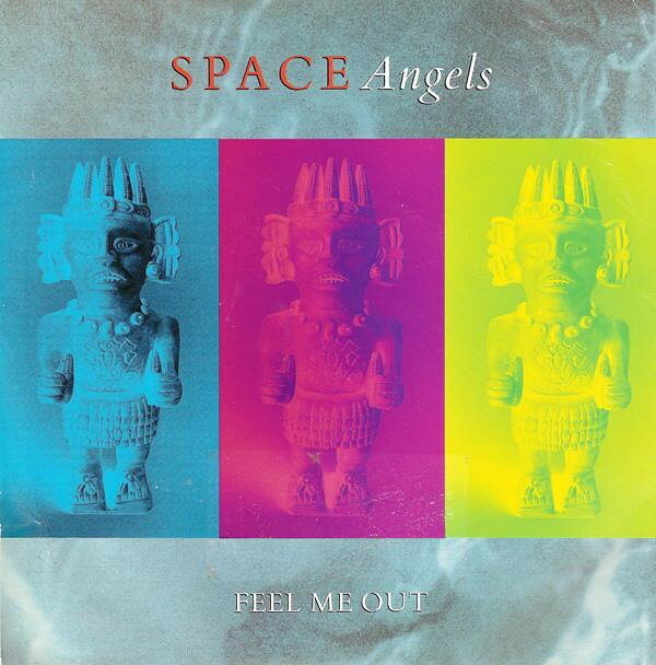 ・アーティスト Space Angels ・タイトル Feel Me Out ・レーベル・型番 Savage Records 12SAV113 ・フォーマット 12インチレコード ・コンディション(盤) 良い (VG+) ・コンディション(ジャケット) 可 (VG) ・コンディション(帯) オビなし ・特記事項 【ハイプステッカー】【カバーにシール付着】 サンプル画像です。実際の商品の画像ではありません 商品写真はバーコード/カタログ番号に対応したサンプル画像ですので、お送りする商品の画像ではありません。帯やライナーなどの付属品は、特記事項に記載されている場合のみ含まれます。プロモやカラーレコードなどの仕様についても、該当する場合のみ特記事項に記載しています。 【ご購入前に必ずご確認ください】 ・本店サイト(www.recordcity.jp)とは価格、送料が違います ・本店サイト、その他支店のオーダーとは同梱発送できません ・注文確定後に別の注文を頂いた場合、注文同士の同梱は致しかねます。 ・別倉庫から発送しているため、店頭受け渡しは対応しておりません ・一部商品は他の通販サイトでも販売しているため、ご注文のタイミングによっては商品のご用意ができない場合がございます。 ・土日祝日はお休みです 金曜・祝前日9時以降のご連絡またはご入金は、返答または発送が週明け・祝日明けに順次対応となります。 ・ご購入後のキャンセル不可 ご購入後のキャンセルはいかなる理由においてもお受けできません。ご了承の上、ご購入くださいませ。 ・日本郵便(ゆうパック/ゆうメール)によるお届けになります。 ・中古品であることをご理解ください 当ストアでは中古商品を主に販売しております。中古品であることをご理解の上ご購入ください。また、一部商品はRecordCityオンラインストアで試聴可能です。 ・返品について お客様のご都合による返品は一切承っておりません。 表記の内容と実際の商品に相違がある場合、また針飛び等で返品・返金をご希望される場合は、商品の到着後1週間以内にご連絡ください。商品の返送をこちらで確認後、キャンセル・返金を行います。 コンディションVG以下の商品は返品できません。プレイに影響のない表面のこすれ傷、プレス起因のノイズ盤は返品の対象外です。 【コンディション表記】 ・ほぼ新品(M-)(Like New) 完全な新品。未使用。当店ではほぼ使用しません ・非常に良い(EX)(Excellent) 中古盤として美品な状態。わずかな経年を感じるものの傷みを感じさせない、当店基準で最高の状態 ・良い(VG+)(Very Good Plus) 丁寧に扱われた中古品で、軽い使用感がみられる。 ・可(VG)(Acceptable) 使い込まれた中古品で、「良い」よりもさらに使用感がみられる。 ・悪い(VG-)(Bad) 状態が悪いアイテム。使用の保障はなく、再生不可、針飛び、目立つノイズがあるかもしれない。状態によるクレーム不可。返品不可。 ・非常に悪い(G)(Very Bad) 「悪い」よりさらに状態が悪いアイテム。使用の保障はなく、再生不可、針飛び、目立つノイズがあるかもしれない。状態によるクレーム不可。返品不可。 ・ジャンク(Fair)(Junk/Fair) 割れている、反っている、水ダメージがある、カビ、ジャケットが分離している、ひどい書き込み、ひどい擦れなど最低の状態。使用の保障はなく、再生不可、針飛び、目立つノイズがあるかもしれない。状態によるクレーム不可。返品不可。 ・ジャンク(Poor)(Junk/Poor) 割れている、反っている、水ダメージがある、カビ、ジャケットが分離している、ひどい書き込み、ひどい擦れなど最低の状態。使用の保障はなく、再生不可、針飛び、目立つノイズがあるかもしれない。状態によるクレーム不可。返品不可。