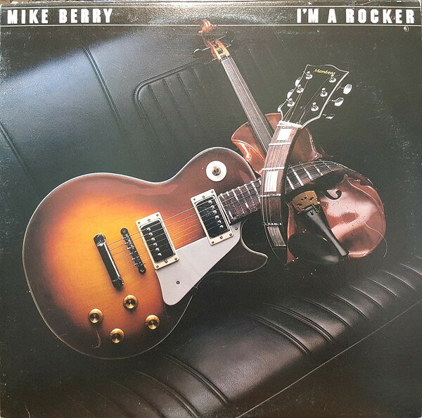 ・アーティスト Mike Berry ・タイトル I'm A Rocker ・レーベル・型番 Epic NJE36071 ・フォーマット LPレコード ・コンディション(盤) 良い (VG+) ・コンディション(ジャケット) 良い (VG+) ・コンディション(帯) オビなし ・特記事項 【カバー背面抜け】 サンプル画像です。実際の商品の画像ではありません 商品写真はバーコード/カタログ番号に対応したサンプル画像ですので、お送りする商品の画像ではありません。帯やライナーなどの付属品は、特記事項に記載されている場合のみ含まれます。プロモやカラーレコードなどの仕様についても、該当する場合のみ特記事項に記載しています。 【ご購入前に必ずご確認ください】 ・本店サイト(www.recordcity.jp)とは価格、送料が違います ・本店サイト、その他支店のオーダーとは同梱発送できません ・注文確定後に別の注文を頂いた場合、注文同士の同梱は致しかねます。 ・別倉庫から発送しているため、店頭受け渡しは対応しておりません ・一部商品は他の通販サイトでも販売しているため、ご注文のタイミングによっては商品のご用意ができない場合がございます。 ・土日祝日はお休みです 金曜・祝前日9時以降のご連絡またはご入金は、返答または発送が週明け・祝日明けに順次対応となります。 ・ご購入後のキャンセル不可 ご購入後のキャンセルはいかなる理由においてもお受けできません。ご了承の上、ご購入くださいませ。 ・日本郵便(ゆうパック/ゆうメール)によるお届けになります。 ・中古品であることをご理解ください 当ストアでは中古商品を主に販売しております。中古品であることをご理解の上ご購入ください。また、一部商品はRecordCityオンラインストアで試聴可能です。 ・返品について お客様のご都合による返品は一切承っておりません。 表記の内容と実際の商品に相違がある場合、また針飛び等で返品・返金をご希望される場合は、商品の到着後1週間以内にご連絡ください。商品の返送をこちらで確認後、キャンセル・返金を行います。 コンディションVG以下の商品は返品できません。プレイに影響のない表面のこすれ傷、プレス起因のノイズ盤は返品の対象外です。 【コンディション表記】 ・ほぼ新品(M-)(Like New) 完全な新品。未使用。当店ではほぼ使用しません ・非常に良い(EX)(Excellent) 中古盤として美品な状態。わずかな経年を感じるものの傷みを感じさせない、当店基準で最高の状態 ・良い(VG+)(Very Good Plus) 丁寧に扱われた中古品で、軽い使用感がみられる。 ・可(VG)(Acceptable) 使い込まれた中古品で、「良い」よりもさらに使用感がみられる。 ・悪い(VG-)(Bad) 状態が悪いアイテム。使用の保障はなく、再生不可、針飛び、目立つノイズがあるかもしれない。状態によるクレーム不可。返品不可。 ・非常に悪い(G)(Very Bad) 「悪い」よりさらに状態が悪いアイテム。使用の保障はなく、再生不可、針飛び、目立つノイズがあるかもしれない。状態によるクレーム不可。返品不可。 ・ジャンク(Fair)(Junk/Fair) 割れている、反っている、水ダメージがある、カビ、ジャケットが分離している、ひどい書き込み、ひどい擦れなど最低の状態。使用の保障はなく、再生不可、針飛び、目立つノイズがあるかもしれない。状態によるクレーム不可。返品不可。 ・ジャンク(Poor)(Junk/Poor) 割れている、反っている、水ダメージがある、カビ、ジャケットが分離している、ひどい書き込み、ひどい擦れなど最低の状態。使用の保障はなく、再生不可、針飛び、目立つノイズがあるかもしれない。状態によるクレーム不可。返品不可。