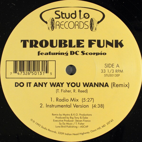 ・アーティスト Trouble Funk, D.C. Scorpio ・タイトル Do It Any Way You Wanna (Remix) ・レーベル・型番 Studio Records STU5013EP ・フォーマット 12インチレコード ・コンディション(盤) 良い (VG+) ・コンディション(ジャケット) プレインカバー（元ジャケット／カバー無し） ・コンディション(帯) オビなし ・特記事項 サンプル画像です。実際の商品の画像ではありません 商品写真はバーコード/カタログ番号に対応したサンプル画像ですので、お送りする商品の画像ではありません。帯やライナーなどの付属品は、特記事項に記載されている場合のみ含まれます。プロモやカラーレコードなどの仕様についても、該当する場合のみ特記事項に記載しています。 【ご購入前に必ずご確認ください】 ・本店サイト(www.recordcity.jp)とは価格、送料が違います ・本店サイト、その他支店のオーダーとは同梱発送できません ・注文確定後に別の注文を頂いた場合、注文同士の同梱は致しかねます。 ・別倉庫から発送しているため、店頭受け渡しは対応しておりません ・一部商品は他の通販サイトでも販売しているため、ご注文のタイミングによっては商品のご用意ができない場合がございます。 ・土日祝日はお休みです 金曜・祝前日9時以降のご連絡またはご入金は、返答または発送が週明け・祝日明けに順次対応となります。 ・ご購入後のキャンセル不可 ご購入後のキャンセルはいかなる理由においてもお受けできません。ご了承の上、ご購入くださいませ。 ・日本郵便(ゆうパック/ゆうメール)によるお届けになります。 ・中古品であることをご理解ください 当ストアでは中古商品を主に販売しております。中古品であることをご理解の上ご購入ください。また、一部商品はRecordCityオンラインストアで試聴可能です。 ・返品について お客様のご都合による返品は一切承っておりません。 表記の内容と実際の商品に相違がある場合、また針飛び等で返品・返金をご希望される場合は、商品の到着後1週間以内にご連絡ください。商品の返送をこちらで確認後、キャンセル・返金を行います。 コンディションVG以下の商品は返品できません。プレイに影響のない表面のこすれ傷、プレス起因のノイズ盤は返品の対象外です。 【コンディション表記】 ・ほぼ新品(M-)(Like New) 完全な新品。未使用。当店ではほぼ使用しません ・非常に良い(EX)(Excellent) 中古盤として美品な状態。わずかな経年を感じるものの傷みを感じさせない、当店基準で最高の状態 ・良い(VG+)(Very Good Plus) 丁寧に扱われた中古品で、軽い使用感がみられる。 ・可(VG)(Acceptable) 使い込まれた中古品で、「良い」よりもさらに使用感がみられる。 ・悪い(VG-)(Bad) 状態が悪いアイテム。使用の保障はなく、再生不可、針飛び、目立つノイズがあるかもしれない。状態によるクレーム不可。返品不可。 ・非常に悪い(G)(Very Bad) 「悪い」よりさらに状態が悪いアイテム。使用の保障はなく、再生不可、針飛び、目立つノイズがあるかもしれない。状態によるクレーム不可。返品不可。 ・ジャンク(Fair)(Junk/Fair) 割れている、反っている、水ダメージがある、カビ、ジャケットが分離している、ひどい書き込み、ひどい擦れなど最低の状態。使用の保障はなく、再生不可、針飛び、目立つノイズがあるかもしれない。状態によるクレーム不可。返品不可。 ・ジャンク(Poor)(Junk/Poor) 割れている、反っている、水ダメージがある、カビ、ジャケットが分離している、ひどい書き込み、ひどい擦れなど最低の状態。使用の保障はなく、再生不可、針飛び、目立つノイズがあるかもしれない。状態によるクレーム不可。返品不可。