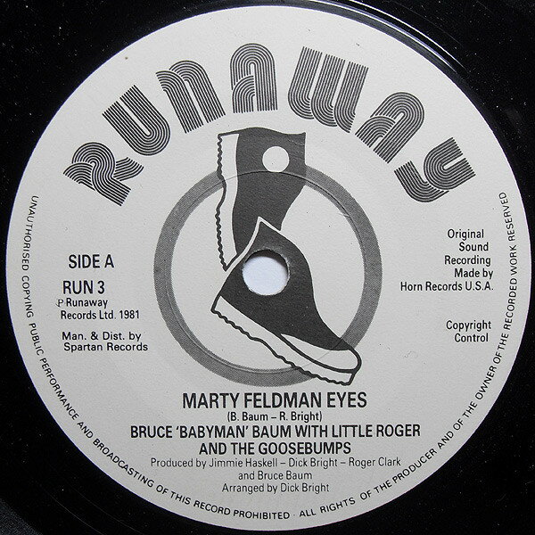 ・アーティスト Bruce Baum, Little Roger & The Goosebumps ・タイトル Marty Feldman Eyes ・レーベル・型番 Runaway RUN3 ・フォーマット 7インチレコード ・コンディション(盤) 良い (VG+) ・コンディション(ジャケット) プレインカバー（元ジャケット／カバー無し） ・コンディション(帯) オビなし ・特記事項 サンプル画像です。実際の商品の画像ではありません 商品写真はバーコード/カタログ番号に対応したサンプル画像ですので、お送りする商品の画像ではありません。帯やライナーなどの付属品は、特記事項に記載されている場合のみ含まれます。プロモやカラーレコードなどの仕様についても、該当する場合のみ特記事項に記載しています。 【ご購入前に必ずご確認ください】 ・本店サイト(www.recordcity.jp)とは価格、送料が違います ・本店サイト、その他支店のオーダーとは同梱発送できません ・注文確定後に別の注文を頂いた場合、注文同士の同梱は致しかねます。 ・別倉庫から発送しているため、店頭受け渡しは対応しておりません ・一部商品は他の通販サイトでも販売しているため、ご注文のタイミングによっては商品のご用意ができない場合がございます。 ・土日祝日はお休みです 金曜・祝前日9時以降のご連絡またはご入金は、返答または発送が週明け・祝日明けに順次対応となります。 ・ご購入後のキャンセル不可 ご購入後のキャンセルはいかなる理由においてもお受けできません。ご了承の上、ご購入くださいませ。 ・日本郵便(ゆうパック/ゆうメール)によるお届けになります。 ・中古品であることをご理解ください 当ストアでは中古商品を主に販売しております。中古品であることをご理解の上ご購入ください。また、一部商品はRecordCityオンラインストアで試聴可能です。 ・返品について お客様のご都合による返品は一切承っておりません。 表記の内容と実際の商品に相違がある場合、また針飛び等で返品・返金をご希望される場合は、商品の到着後1週間以内にご連絡ください。商品の返送をこちらで確認後、キャンセル・返金を行います。 コンディションVG以下の商品は返品できません。プレイに影響のない表面のこすれ傷、プレス起因のノイズ盤は返品の対象外です。 【コンディション表記】 ・ほぼ新品(M-)(Like New) 完全な新品。未使用。当店ではほぼ使用しません ・非常に良い(EX)(Excellent) 中古盤として美品な状態。わずかな経年を感じるものの傷みを感じさせない、当店基準で最高の状態 ・良い(VG+)(Very Good Plus) 丁寧に扱われた中古品で、軽い使用感がみられる。 ・可(VG)(Acceptable) 使い込まれた中古品で、「良い」よりもさらに使用感がみられる。 ・悪い(VG-)(Bad) 状態が悪いアイテム。使用の保障はなく、再生不可、針飛び、目立つノイズがあるかもしれない。状態によるクレーム不可。返品不可。 ・非常に悪い(G)(Very Bad) 「悪い」よりさらに状態が悪いアイテム。使用の保障はなく、再生不可、針飛び、目立つノイズがあるかもしれない。状態によるクレーム不可。返品不可。 ・ジャンク(Fair)(Junk/Fair) 割れている、反っている、水ダメージがある、カビ、ジャケットが分離している、ひどい書き込み、ひどい擦れなど最低の状態。使用の保障はなく、再生不可、針飛び、目立つノイズがあるかもしれない。状態によるクレーム不可。返品不可。 ・ジャンク(Poor)(Junk/Poor) 割れている、反っている、水ダメージがある、カビ、ジャケットが分離している、ひどい書き込み、ひどい擦れなど最低の状態。使用の保障はなく、再生不可、針飛び、目立つノイズがあるかもしれない。状態によるクレーム不可。返品不可。