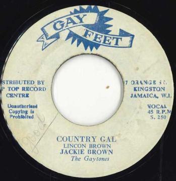 ・アーティスト Jackie Brown , The Gaytones / Drumbago & The Gaytones ・タイトル Country Gal / Country Man ・レーベル・型番 Gay Feet S.250 ・フォーマット 7インチレコード ・コンディション(盤) 可 (VG) ・コンディション(ジャケット) ・コンディション(帯) オビなし ・特記事項 【VG+/WOL/scuff/stain レーベルによごれ/Stain on label.】 サンプル画像です。実際の商品の画像ではありません 商品写真はバーコード/カタログ番号に対応したサンプル画像ですので、お送りする商品の画像ではありません。帯やライナーなどの付属品は、特記事項に記載されている場合のみ含まれます。プロモやカラーレコードなどの仕様についても、該当する場合のみ特記事項に記載しています。 【ご購入前に必ずご確認ください】 ・本店サイト(www.recordcity.jp)とは価格、送料が違います ・本店サイト、その他支店のオーダーとは同梱発送できません ・注文確定後に別の注文を頂いた場合、注文同士の同梱は致しかねます。 ・別倉庫から発送しているため、店頭受け渡しは対応しておりません ・一部商品は他の通販サイトでも販売しているため、ご注文のタイミングによっては商品のご用意ができない場合がございます。 ・土日祝日はお休みです 金曜・祝前日9時以降のご連絡またはご入金は、返答または発送が週明け・祝日明けに順次対応となります。 ・ご購入後のキャンセル不可 ご購入後のキャンセルはいかなる理由においてもお受けできません。ご了承の上、ご購入くださいませ。 ・日本郵便(ゆうパック/ゆうメール)によるお届けになります。 ・中古品であることをご理解ください 当ストアでは中古商品を主に販売しております。中古品であることをご理解の上ご購入ください。また、一部商品はRecordCityオンラインストアで試聴可能です。 ・返品について お客様のご都合による返品は一切承っておりません。 表記の内容と実際の商品に相違がある場合、また針飛び等で返品・返金をご希望される場合は、商品の到着後1週間以内にご連絡ください。商品の返送をこちらで確認後、キャンセル・返金を行います。 コンディションVG以下の商品は返品できません。プレイに影響のない表面のこすれ傷、プレス起因のノイズ盤は返品の対象外です。 【コンディション表記】 ・ほぼ新品(M-)(Like New) 完全な新品。未使用。当店ではほぼ使用しません ・非常に良い(EX)(Excellent) 中古盤として美品な状態。わずかな経年を感じるものの傷みを感じさせない、当店基準で最高の状態 ・良い(VG+)(Very Good Plus) 丁寧に扱われた中古品で、軽い使用感がみられる。 ・可(VG)(Acceptable) 使い込まれた中古品で、「良い」よりもさらに使用感がみられる。 ・悪い(VG-)(Bad) 状態が悪いアイテム。使用の保障はなく、再生不可、針飛び、目立つノイズがあるかもしれない。状態によるクレーム不可。返品不可。 ・非常に悪い(G)(Very Bad) 「悪い」よりさらに状態が悪いアイテム。使用の保障はなく、再生不可、針飛び、目立つノイズがあるかもしれない。状態によるクレーム不可。返品不可。 ・ジャンク(Fair)(Junk/Fair) 割れている、反っている、水ダメージがある、カビ、ジャケットが分離している、ひどい書き込み、ひどい擦れなど最低の状態。使用の保障はなく、再生不可、針飛び、目立つノイズがあるかもしれない。状態によるクレーム不可。返品不可。 ・ジャンク(Poor)(Junk/Poor) 割れている、反っている、水ダメージがある、カビ、ジャケットが分離している、ひどい書き込み、ひどい擦れなど最低の状態。使用の保障はなく、再生不可、針飛び、目立つノイズがあるかもしれない。状態によるクレーム不可。返品不可。