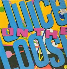 ・アーティスト Juice On The Loose ・タイトル Juice On The Loose ・レーベル・型番 Juice On The Loose JOOS1 ・フォーマット LPレコード ・コンディション(盤) 良い (VG+) ・コンディション(ジャケット) 良い (VG+) ・コンディション(帯) オビなし ・特記事項 サンプル画像です。実際の商品の画像ではありません 商品写真はバーコード/カタログ番号に対応したサンプル画像ですので、お送りする商品の画像ではありません。帯やライナーなどの付属品は、特記事項に記載されている場合のみ含まれます。プロモやカラーレコードなどの仕様についても、該当する場合のみ特記事項に記載しています。 【ご購入前に必ずご確認ください】 ・本店サイト(www.recordcity.jp)とは価格、送料が違います ・本店サイト、その他支店のオーダーとは同梱発送できません ・注文確定後に別の注文を頂いた場合、注文同士の同梱は致しかねます。 ・別倉庫から発送しているため、店頭受け渡しは対応しておりません ・一部商品は他の通販サイトでも販売しているため、ご注文のタイミングによっては商品のご用意ができない場合がございます。 ・土日祝日はお休みです 金曜・祝前日9時以降のご連絡またはご入金は、返答または発送が週明け・祝日明けに順次対応となります。 ・ご購入後のキャンセル不可 ご購入後のキャンセルはいかなる理由においてもお受けできません。ご了承の上、ご購入くださいませ。 ・日本郵便(ゆうパック/ゆうメール)によるお届けになります。 ・中古品であることをご理解ください 当ストアでは中古商品を主に販売しております。中古品であることをご理解の上ご購入ください。また、一部商品はRecordCityオンラインストアで試聴可能です。 ・返品について お客様のご都合による返品は一切承っておりません。 表記の内容と実際の商品に相違がある場合、また針飛び等で返品・返金をご希望される場合は、商品の到着後1週間以内にご連絡ください。商品の返送をこちらで確認後、キャンセル・返金を行います。 コンディションVG以下の商品は返品できません。プレイに影響のない表面のこすれ傷、プレス起因のノイズ盤は返品の対象外です。 【コンディション表記】 ・ほぼ新品(M-)(Like New) 完全な新品。未使用。当店ではほぼ使用しません ・非常に良い(EX)(Excellent) 中古盤として美品な状態。わずかな経年を感じるものの傷みを感じさせない、当店基準で最高の状態 ・良い(VG+)(Very Good Plus) 丁寧に扱われた中古品で、軽い使用感がみられる。 ・可(VG)(Acceptable) 使い込まれた中古品で、「良い」よりもさらに使用感がみられる。 ・悪い(VG-)(Bad) 状態が悪いアイテム。使用の保障はなく、再生不可、針飛び、目立つノイズがあるかもしれない。状態によるクレーム不可。返品不可。 ・非常に悪い(G)(Very Bad) 「悪い」よりさらに状態が悪いアイテム。使用の保障はなく、再生不可、針飛び、目立つノイズがあるかもしれない。状態によるクレーム不可。返品不可。 ・ジャンク(Fair)(Junk/Fair) 割れている、反っている、水ダメージがある、カビ、ジャケットが分離している、ひどい書き込み、ひどい擦れなど最低の状態。使用の保障はなく、再生不可、針飛び、目立つノイズがあるかもしれない。状態によるクレーム不可。返品不可。 ・ジャンク(Poor)(Junk/Poor) 割れている、反っている、水ダメージがある、カビ、ジャケットが分離している、ひどい書き込み、ひどい擦れなど最低の状態。使用の保障はなく、再生不可、針飛び、目立つノイズがあるかもしれない。状態によるクレーム不可。返品不可。
