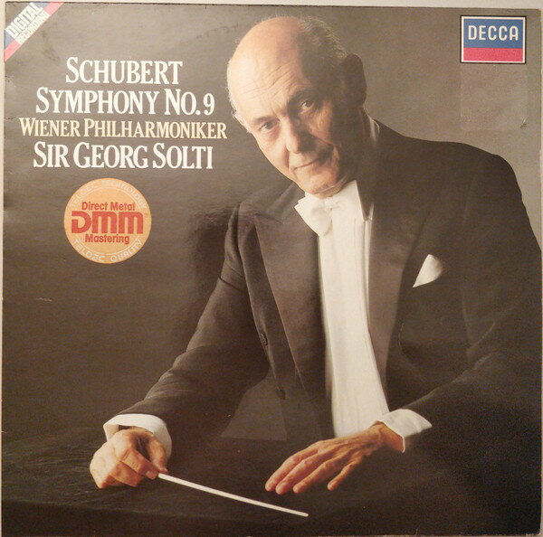 ・アーティスト Franz Schubert , Wiener Philharmoniker , Georg Solti ・タイトル Symphony No. 9 ・レーベル・型番 Decca 642693 ・フォーマット LPレコード ・コンディション(盤) 非常に良い(EX) ・コンディション(ジャケット) 良い (VG+) ・コンディション(帯) オビなし ・特記事項 サンプル画像です。実際の商品の画像ではありません 商品写真はバーコード/カタログ番号に対応したサンプル画像ですので、お送りする商品の画像ではありません。帯やライナーなどの付属品は、特記事項に記載されている場合のみ含まれます。プロモやカラーレコードなどの仕様についても、該当する場合のみ特記事項に記載しています。 【ご購入前に必ずご確認ください】 ・本店サイト(www.recordcity.jp)とは価格、送料が違います ・本店サイト、その他支店のオーダーとは同梱発送できません ・注文確定後に別の注文を頂いた場合、注文同士の同梱は致しかねます。 ・別倉庫から発送しているため、店頭受け渡しは対応しておりません ・一部商品は他の通販サイトでも販売しているため、ご注文のタイミングによっては商品のご用意ができない場合がございます。 ・土日祝日はお休みです 金曜・祝前日9時以降のご連絡またはご入金は、返答または発送が週明け・祝日明けに順次対応となります。 ・ご購入後のキャンセル不可 ご購入後のキャンセルはいかなる理由においてもお受けできません。ご了承の上、ご購入くださいませ。 ・日本郵便(ゆうパック/ゆうメール)によるお届けになります。 ・中古品であることをご理解ください 当ストアでは中古商品を主に販売しております。中古品であることをご理解の上ご購入ください。また、一部商品はRecordCityオンラインストアで試聴可能です。 ・返品について お客様のご都合による返品は一切承っておりません。 表記の内容と実際の商品に相違がある場合、また針飛び等で返品・返金をご希望される場合は、商品の到着後1週間以内にご連絡ください。商品の返送をこちらで確認後、キャンセル・返金を行います。 コンディションVG以下の商品は返品できません。プレイに影響のない表面のこすれ傷、プレス起因のノイズ盤は返品の対象外です。 【コンディション表記】 ・ほぼ新品(M-)(Like New) 完全な新品。未使用。当店ではほぼ使用しません ・非常に良い(EX)(Excellent) 中古盤として美品な状態。わずかな経年を感じるものの傷みを感じさせない、当店基準で最高の状態 ・良い(VG+)(Very Good Plus) 丁寧に扱われた中古品で、軽い使用感がみられる。 ・可(VG)(Acceptable) 使い込まれた中古品で、「良い」よりもさらに使用感がみられる。 ・悪い(VG-)(Bad) 状態が悪いアイテム。使用の保障はなく、再生不可、針飛び、目立つノイズがあるかもしれない。状態によるクレーム不可。返品不可。 ・非常に悪い(G)(Very Bad) 「悪い」よりさらに状態が悪いアイテム。使用の保障はなく、再生不可、針飛び、目立つノイズがあるかもしれない。状態によるクレーム不可。返品不可。 ・ジャンク(Fair)(Junk/Fair) 割れている、反っている、水ダメージがある、カビ、ジャケットが分離している、ひどい書き込み、ひどい擦れなど最低の状態。使用の保障はなく、再生不可、針飛び、目立つノイズがあるかもしれない。状態によるクレーム不可。返品不可。 ・ジャンク(Poor)(Junk/Poor) 割れている、反っている、水ダメージがある、カビ、ジャケットが分離している、ひどい書き込み、ひどい擦れなど最低の状態。使用の保障はなく、再生不可、針飛び、目立つノイズがあるかもしれない。状態によるクレーム不可。返品不可。