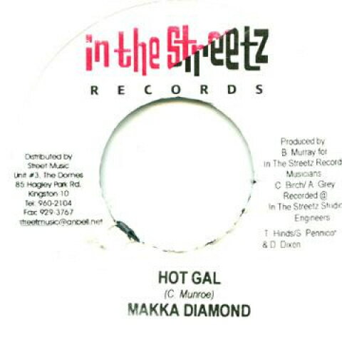 ・アーティスト Macka Diamond / Lady G ・タイトル Hot Gal / Too Little ・レーベル・型番 ・フォーマット 7" ・コンディション(盤) 新品 (M) ・コンディション(ジャケット) ・コンディション(帯) オビなし ・特記事項 サンプル画像です。実際の商品の画像ではありません 商品写真はバーコード/カタログ番号に対応したサンプル画像ですので、お送りする商品の画像ではありません。帯やライナーなどの付属品は、特記事項に記載されている場合のみ含まれます。プロモやカラーレコードなどの仕様についても、該当する場合のみ特記事項に記載しています。 【ご購入前に必ずご確認ください】 ・本店サイト(www.recordcity.jp)とは価格、送料が違います ・本店サイト、その他支店のオーダーとは同梱発送できません ・注文確定後に別の注文を頂いた場合、注文同士の同梱は致しかねます。 ・別倉庫から発送しているため、店頭受け渡しは対応しておりません ・一部商品は他の通販サイトでも販売しているため、ご注文のタイミングによっては商品のご用意ができない場合がございます。 ・土日祝日はお休みです 金曜・祝前日9時以降のご連絡またはご入金は、返答または発送が週明け・祝日明けに順次対応となります。 ・ご購入後のキャンセル不可 ご購入後のキャンセルはいかなる理由においてもお受けできません。ご了承の上、ご購入くださいませ。 ・日本郵便(ゆうパック/ゆうメール)によるお届けになります。 ・中古品であることをご理解ください 当ストアでは中古商品を主に販売しております。中古品であることをご理解の上ご購入ください。また、一部商品はRecordCityオンラインストアで試聴可能です。 ・返品について お客様のご都合による返品は一切承っておりません。 表記の内容と実際の商品に相違がある場合、また針飛び等で返品・返金をご希望される場合は、商品の到着後1週間以内にご連絡ください。商品の返送をこちらで確認後、キャンセル・返金を行います。 コンディションVG以下の商品は返品できません。プレイに影響のない表面のこすれ傷、プレス起因のノイズ盤は返品の対象外です。 【コンディション表記】 ・ほぼ新品(M-)(Like New) 完全な新品。未使用。当店ではほぼ使用しません ・非常に良い(EX)(Excellent) 中古盤として美品な状態。わずかな経年を感じるものの傷みを感じさせない、当店基準で最高の状態 ・良い(VG+)(Very Good Plus) 丁寧に扱われた中古品で、軽い使用感がみられる。 ・可(VG)(Acceptable) 使い込まれた中古品で、「良い」よりもさらに使用感がみられる。 ・悪い(VG-)(Bad) 状態が悪いアイテム。使用の保障はなく、再生不可、針飛び、目立つノイズがあるかもしれない。状態によるクレーム不可。返品不可。 ・非常に悪い(G)(Very Bad) 「悪い」よりさらに状態が悪いアイテム。使用の保障はなく、再生不可、針飛び、目立つノイズがあるかもしれない。状態によるクレーム不可。返品不可。 ・ジャンク(Fair)(Junk/Fair) 割れている、反っている、水ダメージがある、カビ、ジャケットが分離している、ひどい書き込み、ひどい擦れなど最低の状態。使用の保障はなく、再生不可、針飛び、目立つノイズがあるかもしれない。状態によるクレーム不可。返品不可。 ・ジャンク(Poor)(Junk/Poor) 割れている、反っている、水ダメージがある、カビ、ジャケットが分離している、ひどい書き込み、ひどい擦れなど最低の状態。使用の保障はなく、再生不可、針飛び、目立つノイズがあるかもしれない。状態によるクレーム不可。返品不可。