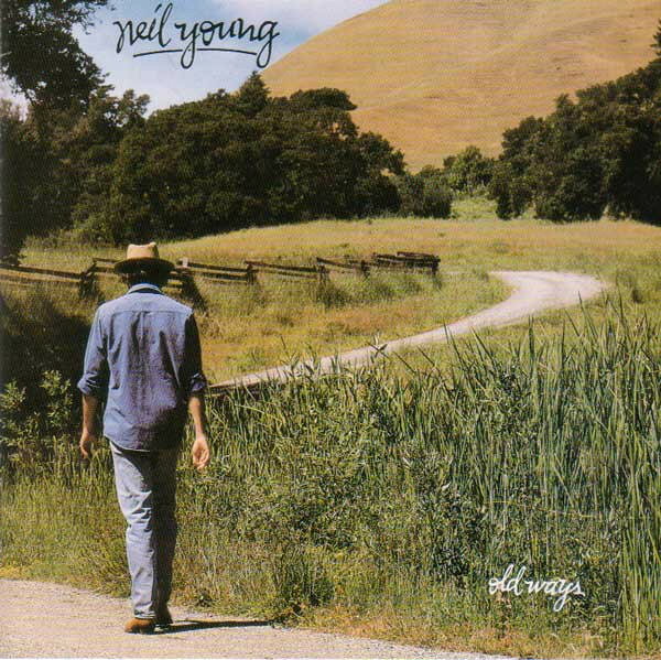 ・アーティスト Neil Young ・タイトル Old Ways ・レーベル・型番 Geffen Records, Geffen Records MVCG105 ・フォーマット CD ・コンディション(盤) 良い (VG+) ・コンディション(ジャケット) ・コンディション(帯) オビなし ・特記事項 【ケース擦れ】【カバーに軽い擦れ】【ケースにシール】 サンプル画像です。実際の商品の画像ではありません 商品写真はバーコード/カタログ番号に対応したサンプル画像ですので、お送りする商品の画像ではありません。帯やライナーなどの付属品は、特記事項に記載されている場合のみ含まれます。プロモやカラーレコードなどの仕様についても、該当する場合のみ特記事項に記載しています。 【ご購入前に必ずご確認ください】 ・本店サイト(www.recordcity.jp)とは価格、送料が違います ・本店サイト、その他支店のオーダーとは同梱発送できません ・注文確定後に別の注文を頂いた場合、注文同士の同梱は致しかねます。 ・別倉庫から発送しているため、店頭受け渡しは対応しておりません ・一部商品は他の通販サイトでも販売しているため、ご注文のタイミングによっては商品のご用意ができない場合がございます。 ・土日祝日はお休みです 金曜・祝前日9時以降のご連絡またはご入金は、返答または発送が週明け・祝日明けに順次対応となります。 ・ご購入後のキャンセル不可 ご購入後のキャンセルはいかなる理由においてもお受けできません。ご了承の上、ご購入くださいませ。 ・日本郵便(ゆうパック/ゆうメール)によるお届けになります。 ・中古品であることをご理解ください 当ストアでは中古商品を主に販売しております。中古品であることをご理解の上ご購入ください。また、一部商品はRecordCityオンラインストアで試聴可能です。 ・返品について お客様のご都合による返品は一切承っておりません。 表記の内容と実際の商品に相違がある場合、また針飛び等で返品・返金をご希望される場合は、商品の到着後1週間以内にご連絡ください。商品の返送をこちらで確認後、キャンセル・返金を行います。 コンディションVG以下の商品は返品できません。プレイに影響のない表面のこすれ傷、プレス起因のノイズ盤は返品の対象外です。 【コンディション表記】 ・ほぼ新品(M-)(Like New) 完全な新品。未使用。当店ではほぼ使用しません ・非常に良い(EX)(Excellent) 中古盤として美品な状態。わずかな経年を感じるものの傷みを感じさせない、当店基準で最高の状態 ・良い(VG+)(Very Good Plus) 丁寧に扱われた中古品で、軽い使用感がみられる。 ・可(VG)(Acceptable) 使い込まれた中古品で、「良い」よりもさらに使用感がみられる。 ・悪い(VG-)(Bad) 状態が悪いアイテム。使用の保障はなく、再生不可、針飛び、目立つノイズがあるかもしれない。状態によるクレーム不可。返品不可。 ・非常に悪い(G)(Very Bad) 「悪い」よりさらに状態が悪いアイテム。使用の保障はなく、再生不可、針飛び、目立つノイズがあるかもしれない。状態によるクレーム不可。返品不可。 ・ジャンク(Fair)(Junk/Fair) 割れている、反っている、水ダメージがある、カビ、ジャケットが分離している、ひどい書き込み、ひどい擦れなど最低の状態。使用の保障はなく、再生不可、針飛び、目立つノイズがあるかもしれない。状態によるクレーム不可。返品不可。 ・ジャンク(Poor)(Junk/Poor) 割れている、反っている、水ダメージがある、カビ、ジャケットが分離している、ひどい書き込み、ひどい擦れなど最低の状態。使用の保障はなく、再生不可、針飛び、目立つノイズがあるかもしれない。状態によるクレーム不可。返品不可。