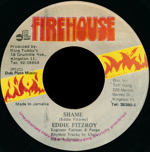 ・アーティスト Edi Fitzroy ・タイトル Shame ・レーベル・型番 Firehouse NONE ・フォーマット 7インチレコード ・コンディション(盤) 良い (VG+) ・コンディション(ジャケット) ・コンディション(帯) オビなし ・特記事項 【盤に薄い跡】【盤に短いヘアライン】 サンプル画像です。実際の商品の画像ではありません 商品写真はバーコード/カタログ番号に対応したサンプル画像ですので、お送りする商品の画像ではありません。帯やライナーなどの付属品は、特記事項に記載されている場合のみ含まれます。プロモやカラーレコードなどの仕様についても、該当する場合のみ特記事項に記載しています。 【ご購入前に必ずご確認ください】 ・本店サイト(www.recordcity.jp)とは価格、送料が違います ・本店サイト、その他支店のオーダーとは同梱発送できません ・注文確定後に別の注文を頂いた場合、注文同士の同梱は致しかねます。 ・別倉庫から発送しているため、店頭受け渡しは対応しておりません ・一部商品は他の通販サイトでも販売しているため、ご注文のタイミングによっては商品のご用意ができない場合がございます。 ・土日祝日はお休みです 金曜・祝前日9時以降のご連絡またはご入金は、返答または発送が週明け・祝日明けに順次対応となります。 ・ご購入後のキャンセル不可 ご購入後のキャンセルはいかなる理由においてもお受けできません。ご了承の上、ご購入くださいませ。 ・日本郵便(ゆうパック/ゆうメール)によるお届けになります。 ・中古品であることをご理解ください 当ストアでは中古商品を主に販売しております。中古品であることをご理解の上ご購入ください。また、一部商品はRecordCityオンラインストアで試聴可能です。 ・返品について お客様のご都合による返品は一切承っておりません。 表記の内容と実際の商品に相違がある場合、また針飛び等で返品・返金をご希望される場合は、商品の到着後1週間以内にご連絡ください。商品の返送をこちらで確認後、キャンセル・返金を行います。 コンディションVG以下の商品は返品できません。プレイに影響のない表面のこすれ傷、プレス起因のノイズ盤は返品の対象外です。 【コンディション表記】 ・ほぼ新品(M-)(Like New) 完全な新品。未使用。当店ではほぼ使用しません ・非常に良い(EX)(Excellent) 中古盤として美品な状態。わずかな経年を感じるものの傷みを感じさせない、当店基準で最高の状態 ・良い(VG+)(Very Good Plus) 丁寧に扱われた中古品で、軽い使用感がみられる。 ・可(VG)(Acceptable) 使い込まれた中古品で、「良い」よりもさらに使用感がみられる。 ・悪い(VG-)(Bad) 状態が悪いアイテム。使用の保障はなく、再生不可、針飛び、目立つノイズがあるかもしれない。状態によるクレーム不可。返品不可。 ・非常に悪い(G)(Very Bad) 「悪い」よりさらに状態が悪いアイテム。使用の保障はなく、再生不可、針飛び、目立つノイズがあるかもしれない。状態によるクレーム不可。返品不可。 ・ジャンク(Fair)(Junk/Fair) 割れている、反っている、水ダメージがある、カビ、ジャケットが分離している、ひどい書き込み、ひどい擦れなど最低の状態。使用の保障はなく、再生不可、針飛び、目立つノイズがあるかもしれない。状態によるクレーム不可。返品不可。 ・ジャンク(Poor)(Junk/Poor) 割れている、反っている、水ダメージがある、カビ、ジャケットが分離している、ひどい書き込み、ひどい擦れなど最低の状態。使用の保障はなく、再生不可、針飛び、目立つノイズがあるかもしれない。状態によるクレーム不可。返品不可。
