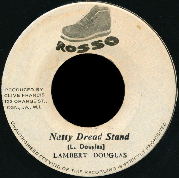 ・アーティスト Lambert Douglas ・タイトル Natty Dread Stand ・レーベル・型番 Rosso NONE ・フォーマット 7インチレコード ・コンディション(盤) 良い (VG+) ・コンディション(ジャケット) ・コンディション(帯) オビなし ・特記事項 【レーベルに染み】【盤に短いヘアライン】【VG+/SEW/WOL/STAMP】 サンプル画像です。実際の商品の画像ではありません 商品写真はバーコード/カタログ番号に対応したサンプル画像ですので、お送りする商品の画像ではありません。帯やライナーなどの付属品は、特記事項に記載されている場合のみ含まれます。プロモやカラーレコードなどの仕様についても、該当する場合のみ特記事項に記載しています。 【ご購入前に必ずご確認ください】 ・本店サイト(www.recordcity.jp)とは価格、送料が違います ・本店サイト、その他支店のオーダーとは同梱発送できません ・注文確定後に別の注文を頂いた場合、注文同士の同梱は致しかねます。 ・別倉庫から発送しているため、店頭受け渡しは対応しておりません ・一部商品は他の通販サイトでも販売しているため、ご注文のタイミングによっては商品のご用意ができない場合がございます。 ・土日祝日はお休みです 金曜・祝前日9時以降のご連絡またはご入金は、返答または発送が週明け・祝日明けに順次対応となります。 ・ご購入後のキャンセル不可 ご購入後のキャンセルはいかなる理由においてもお受けできません。ご了承の上、ご購入くださいませ。 ・日本郵便(ゆうパック/ゆうメール)によるお届けになります。 ・中古品であることをご理解ください 当ストアでは中古商品を主に販売しております。中古品であることをご理解の上ご購入ください。また、一部商品はRecordCityオンラインストアで試聴可能です。 ・返品について お客様のご都合による返品は一切承っておりません。 表記の内容と実際の商品に相違がある場合、また針飛び等で返品・返金をご希望される場合は、商品の到着後1週間以内にご連絡ください。商品の返送をこちらで確認後、キャンセル・返金を行います。 コンディションVG以下の商品は返品できません。プレイに影響のない表面のこすれ傷、プレス起因のノイズ盤は返品の対象外です。 【コンディション表記】 ・ほぼ新品(M-)(Like New) 完全な新品。未使用。当店ではほぼ使用しません ・非常に良い(EX)(Excellent) 中古盤として美品な状態。わずかな経年を感じるものの傷みを感じさせない、当店基準で最高の状態 ・良い(VG+)(Very Good Plus) 丁寧に扱われた中古品で、軽い使用感がみられる。 ・可(VG)(Acceptable) 使い込まれた中古品で、「良い」よりもさらに使用感がみられる。 ・悪い(VG-)(Bad) 状態が悪いアイテム。使用の保障はなく、再生不可、針飛び、目立つノイズがあるかもしれない。状態によるクレーム不可。返品不可。 ・非常に悪い(G)(Very Bad) 「悪い」よりさらに状態が悪いアイテム。使用の保障はなく、再生不可、針飛び、目立つノイズがあるかもしれない。状態によるクレーム不可。返品不可。 ・ジャンク(Fair)(Junk/Fair) 割れている、反っている、水ダメージがある、カビ、ジャケットが分離している、ひどい書き込み、ひどい擦れなど最低の状態。使用の保障はなく、再生不可、針飛び、目立つノイズがあるかもしれない。状態によるクレーム不可。返品不可。 ・ジャンク(Poor)(Junk/Poor) 割れている、反っている、水ダメージがある、カビ、ジャケットが分離している、ひどい書き込み、ひどい擦れなど最低の状態。使用の保障はなく、再生不可、針飛び、目立つノイズがあるかもしれない。状態によるクレーム不可。返品不可。
