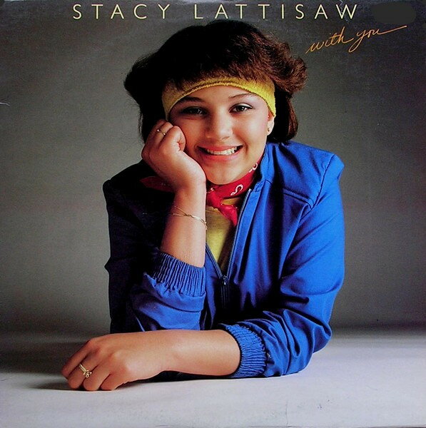 ・アーティスト Stacy Lattisaw ・タイトル With You ・レーベル・型番 COTILLION SD16049 ・フォーマット LPレコード ・コンディション(盤) 良い (VG+) ・コンディション(ジャケット) 良い (VG+) ・コンディション(帯) オビなし ・特記事項 【カバーにシール付着】 サンプル画像です。実際の商品の画像ではありません 商品写真はバーコード/カタログ番号に対応したサンプル画像ですので、お送りする商品の画像ではありません。帯やライナーなどの付属品は、特記事項に記載されている場合のみ含まれます。プロモやカラーレコードなどの仕様についても、該当する場合のみ特記事項に記載しています。 【ご購入前に必ずご確認ください】 ・本店サイト(www.recordcity.jp)とは価格、送料が違います ・本店サイト、その他支店のオーダーとは同梱発送できません ・注文確定後に別の注文を頂いた場合、注文同士の同梱は致しかねます。 ・別倉庫から発送しているため、店頭受け渡しは対応しておりません ・一部商品は他の通販サイトでも販売しているため、ご注文のタイミングによっては商品のご用意ができない場合がございます。 ・土日祝日はお休みです 金曜・祝前日9時以降のご連絡またはご入金は、返答または発送が週明け・祝日明けに順次対応となります。 ・ご購入後のキャンセル不可 ご購入後のキャンセルはいかなる理由においてもお受けできません。ご了承の上、ご購入くださいませ。 ・日本郵便(ゆうパック/ゆうメール)によるお届けになります。 ・中古品であることをご理解ください 当ストアでは中古商品を主に販売しております。中古品であることをご理解の上ご購入ください。また、一部商品はRecordCityオンラインストアで試聴可能です。 ・返品について お客様のご都合による返品は一切承っておりません。 表記の内容と実際の商品に相違がある場合、また針飛び等で返品・返金をご希望される場合は、商品の到着後1週間以内にご連絡ください。商品の返送をこちらで確認後、キャンセル・返金を行います。 コンディションVG以下の商品は返品できません。プレイに影響のない表面のこすれ傷、プレス起因のノイズ盤は返品の対象外です。 【コンディション表記】 ・ほぼ新品(M-)(Like New) 完全な新品。未使用。当店ではほぼ使用しません ・非常に良い(EX)(Excellent) 中古盤として美品な状態。わずかな経年を感じるものの傷みを感じさせない、当店基準で最高の状態 ・良い(VG+)(Very Good Plus) 丁寧に扱われた中古品で、軽い使用感がみられる。 ・可(VG)(Acceptable) 使い込まれた中古品で、「良い」よりもさらに使用感がみられる。 ・悪い(VG-)(Bad) 状態が悪いアイテム。使用の保障はなく、再生不可、針飛び、目立つノイズがあるかもしれない。状態によるクレーム不可。返品不可。 ・非常に悪い(G)(Very Bad) 「悪い」よりさらに状態が悪いアイテム。使用の保障はなく、再生不可、針飛び、目立つノイズがあるかもしれない。状態によるクレーム不可。返品不可。 ・ジャンク(Fair)(Junk/Fair) 割れている、反っている、水ダメージがある、カビ、ジャケットが分離している、ひどい書き込み、ひどい擦れなど最低の状態。使用の保障はなく、再生不可、針飛び、目立つノイズがあるかもしれない。状態によるクレーム不可。返品不可。 ・ジャンク(Poor)(Junk/Poor) 割れている、反っている、水ダメージがある、カビ、ジャケットが分離している、ひどい書き込み、ひどい擦れなど最低の状態。使用の保障はなく、再生不可、針飛び、目立つノイズがあるかもしれない。状態によるクレーム不可。返品不可。