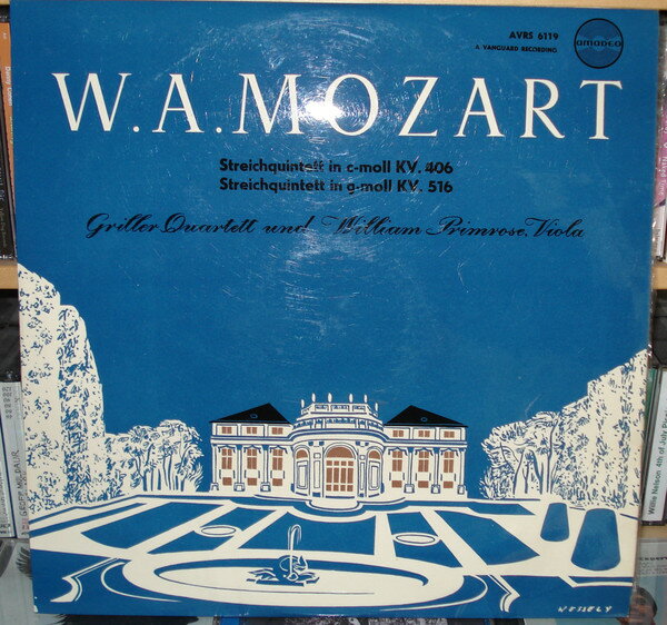 ・アーティスト Griller String Quartet, William Primrose ・タイトル Mozart: Quintets K. 516 And K. 406 ・レーベル・型番 Amadeo AVRS6119 ・フォーマット LPレコード ・コンディション(盤) 非常に良い(EX) ・コンディション(ジャケット) 良い (VG+) ・コンディション(帯) オビなし ・特記事項 サンプル画像です。実際の商品の画像ではありません 商品写真はバーコード/カタログ番号に対応したサンプル画像ですので、お送りする商品の画像ではありません。帯やライナーなどの付属品は、特記事項に記載されている場合のみ含まれます。プロモやカラーレコードなどの仕様についても、該当する場合のみ特記事項に記載しています。 【ご購入前に必ずご確認ください】 ・本店サイト(www.recordcity.jp)とは価格、送料が違います ・本店サイト、その他支店のオーダーとは同梱発送できません ・注文確定後に別の注文を頂いた場合、注文同士の同梱は致しかねます。 ・別倉庫から発送しているため、店頭受け渡しは対応しておりません ・一部商品は他の通販サイトでも販売しているため、ご注文のタイミングによっては商品のご用意ができない場合がございます。 ・土日祝日はお休みです 金曜・祝前日9時以降のご連絡またはご入金は、返答または発送が週明け・祝日明けに順次対応となります。 ・ご購入後のキャンセル不可 ご購入後のキャンセルはいかなる理由においてもお受けできません。ご了承の上、ご購入くださいませ。 ・日本郵便(ゆうパック/ゆうメール)によるお届けになります。 ・中古品であることをご理解ください 当ストアでは中古商品を主に販売しております。中古品であることをご理解の上ご購入ください。また、一部商品はRecordCityオンラインストアで試聴可能です。 ・返品について お客様のご都合による返品は一切承っておりません。 表記の内容と実際の商品に相違がある場合、また針飛び等で返品・返金をご希望される場合は、商品の到着後1週間以内にご連絡ください。商品の返送をこちらで確認後、キャンセル・返金を行います。 コンディションVG以下の商品は返品できません。プレイに影響のない表面のこすれ傷、プレス起因のノイズ盤は返品の対象外です。 【コンディション表記】 ・ほぼ新品(M-)(Like New) 完全な新品。未使用。当店ではほぼ使用しません ・非常に良い(EX)(Excellent) 中古盤として美品な状態。わずかな経年を感じるものの傷みを感じさせない、当店基準で最高の状態 ・良い(VG+)(Very Good Plus) 丁寧に扱われた中古品で、軽い使用感がみられる。 ・可(VG)(Acceptable) 使い込まれた中古品で、「良い」よりもさらに使用感がみられる。 ・悪い(VG-)(Bad) 状態が悪いアイテム。使用の保障はなく、再生不可、針飛び、目立つノイズがあるかもしれない。状態によるクレーム不可。返品不可。 ・非常に悪い(G)(Very Bad) 「悪い」よりさらに状態が悪いアイテム。使用の保障はなく、再生不可、針飛び、目立つノイズがあるかもしれない。状態によるクレーム不可。返品不可。 ・ジャンク(Fair)(Junk/Fair) 割れている、反っている、水ダメージがある、カビ、ジャケットが分離している、ひどい書き込み、ひどい擦れなど最低の状態。使用の保障はなく、再生不可、針飛び、目立つノイズがあるかもしれない。状態によるクレーム不可。返品不可。 ・ジャンク(Poor)(Junk/Poor) 割れている、反っている、水ダメージがある、カビ、ジャケットが分離している、ひどい書き込み、ひどい擦れなど最低の状態。使用の保障はなく、再生不可、針飛び、目立つノイズがあるかもしれない。状態によるクレーム不可。返品不可。
