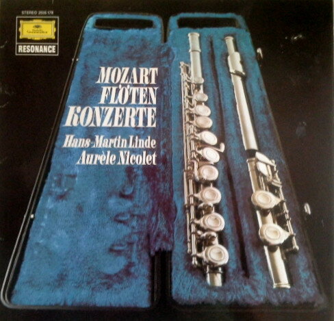 ・アーティスト Wolfgang Amadeus Mozart - Hans-Martin Linde , Aur?le Nicolet ・タイトル Fl?tenkonzerte ・レーベル・型番 Deutsche Grammophon 2535178 ・フォーマット LPレコード ・コンディション(盤) 非常に良い(EX) ・コンディション(ジャケット) 良い (VG+) ・コンディション(帯) オビなし ・特記事項 サンプル画像です。実際の商品の画像ではありません 商品写真はバーコード/カタログ番号に対応したサンプル画像ですので、お送りする商品の画像ではありません。帯やライナーなどの付属品は、特記事項に記載されている場合のみ含まれます。プロモやカラーレコードなどの仕様についても、該当する場合のみ特記事項に記載しています。 【ご購入前に必ずご確認ください】 ・本店サイト(www.recordcity.jp)とは価格、送料が違います ・本店サイト、その他支店のオーダーとは同梱発送できません ・注文確定後に別の注文を頂いた場合、注文同士の同梱は致しかねます。 ・別倉庫から発送しているため、店頭受け渡しは対応しておりません ・一部商品は他の通販サイトでも販売しているため、ご注文のタイミングによっては商品のご用意ができない場合がございます。 ・土日祝日はお休みです 金曜・祝前日9時以降のご連絡またはご入金は、返答または発送が週明け・祝日明けに順次対応となります。 ・ご購入後のキャンセル不可 ご購入後のキャンセルはいかなる理由においてもお受けできません。ご了承の上、ご購入くださいませ。 ・日本郵便(ゆうパック/ゆうメール)によるお届けになります。 ・中古品であることをご理解ください 当ストアでは中古商品を主に販売しております。中古品であることをご理解の上ご購入ください。また、一部商品はRecordCityオンラインストアで試聴可能です。 ・返品について お客様のご都合による返品は一切承っておりません。 表記の内容と実際の商品に相違がある場合、また針飛び等で返品・返金をご希望される場合は、商品の到着後1週間以内にご連絡ください。商品の返送をこちらで確認後、キャンセル・返金を行います。 コンディションVG以下の商品は返品できません。プレイに影響のない表面のこすれ傷、プレス起因のノイズ盤は返品の対象外です。 【コンディション表記】 ・ほぼ新品(M-)(Like New) 完全な新品。未使用。当店ではほぼ使用しません ・非常に良い(EX)(Excellent) 中古盤として美品な状態。わずかな経年を感じるものの傷みを感じさせない、当店基準で最高の状態 ・良い(VG+)(Very Good Plus) 丁寧に扱われた中古品で、軽い使用感がみられる。 ・可(VG)(Acceptable) 使い込まれた中古品で、「良い」よりもさらに使用感がみられる。 ・悪い(VG-)(Bad) 状態が悪いアイテム。使用の保障はなく、再生不可、針飛び、目立つノイズがあるかもしれない。状態によるクレーム不可。返品不可。 ・非常に悪い(G)(Very Bad) 「悪い」よりさらに状態が悪いアイテム。使用の保障はなく、再生不可、針飛び、目立つノイズがあるかもしれない。状態によるクレーム不可。返品不可。 ・ジャンク(Fair)(Junk/Fair) 割れている、反っている、水ダメージがある、カビ、ジャケットが分離している、ひどい書き込み、ひどい擦れなど最低の状態。使用の保障はなく、再生不可、針飛び、目立つノイズがあるかもしれない。状態によるクレーム不可。返品不可。 ・ジャンク(Poor)(Junk/Poor) 割れている、反っている、水ダメージがある、カビ、ジャケットが分離している、ひどい書き込み、ひどい擦れなど最低の状態。使用の保障はなく、再生不可、針飛び、目立つノイズがあるかもしれない。状態によるクレーム不可。返品不可。