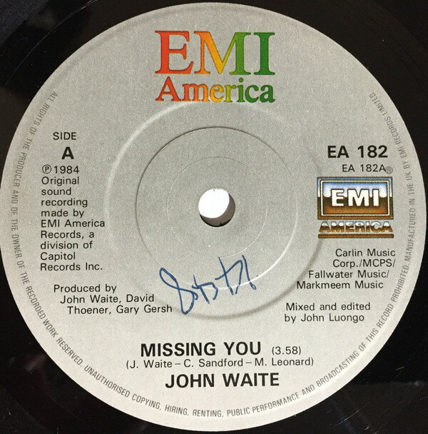 ・アーティスト John Waite ・タイトル Missing You ・レーベル・型番 EMI America EA182 ・フォーマット 7インチレコード ・コンディション(盤) 良い (VG+) ・コンディション(ジャケット) 可 (VG) ・コンディション(帯) オビなし ・特記事項 【カバー折れ/しわ】 サンプル画像です。実際の商品の画像ではありません 商品写真はバーコード/カタログ番号に対応したサンプル画像ですので、お送りする商品の画像ではありません。帯やライナーなどの付属品は、特記事項に記載されている場合のみ含まれます。プロモやカラーレコードなどの仕様についても、該当する場合のみ特記事項に記載しています。 【ご購入前に必ずご確認ください】 ・本店サイト(www.recordcity.jp)とは価格、送料が違います ・本店サイト、その他支店のオーダーとは同梱発送できません ・注文確定後に別の注文を頂いた場合、注文同士の同梱は致しかねます。 ・別倉庫から発送しているため、店頭受け渡しは対応しておりません ・一部商品は他の通販サイトでも販売しているため、ご注文のタイミングによっては商品のご用意ができない場合がございます。 ・土日祝日はお休みです 金曜・祝前日9時以降のご連絡またはご入金は、返答または発送が週明け・祝日明けに順次対応となります。 ・ご購入後のキャンセル不可 ご購入後のキャンセルはいかなる理由においてもお受けできません。ご了承の上、ご購入くださいませ。 ・日本郵便(ゆうパック/ゆうメール)によるお届けになります。 ・中古品であることをご理解ください 当ストアでは中古商品を主に販売しております。中古品であることをご理解の上ご購入ください。また、一部商品はRecordCityオンラインストアで試聴可能です。 ・返品について お客様のご都合による返品は一切承っておりません。 表記の内容と実際の商品に相違がある場合、また針飛び等で返品・返金をご希望される場合は、商品の到着後1週間以内にご連絡ください。商品の返送をこちらで確認後、キャンセル・返金を行います。 コンディションVG以下の商品は返品できません。プレイに影響のない表面のこすれ傷、プレス起因のノイズ盤は返品の対象外です。 【コンディション表記】 ・ほぼ新品(M-)(Like New) 完全な新品。未使用。当店ではほぼ使用しません ・非常に良い(EX)(Excellent) 中古盤として美品な状態。わずかな経年を感じるものの傷みを感じさせない、当店基準で最高の状態 ・良い(VG+)(Very Good Plus) 丁寧に扱われた中古品で、軽い使用感がみられる。 ・可(VG)(Acceptable) 使い込まれた中古品で、「良い」よりもさらに使用感がみられる。 ・悪い(VG-)(Bad) 状態が悪いアイテム。使用の保障はなく、再生不可、針飛び、目立つノイズがあるかもしれない。状態によるクレーム不可。返品不可。 ・非常に悪い(G)(Very Bad) 「悪い」よりさらに状態が悪いアイテム。使用の保障はなく、再生不可、針飛び、目立つノイズがあるかもしれない。状態によるクレーム不可。返品不可。 ・ジャンク(Fair)(Junk/Fair) 割れている、反っている、水ダメージがある、カビ、ジャケットが分離している、ひどい書き込み、ひどい擦れなど最低の状態。使用の保障はなく、再生不可、針飛び、目立つノイズがあるかもしれない。状態によるクレーム不可。返品不可。 ・ジャンク(Poor)(Junk/Poor) 割れている、反っている、水ダメージがある、カビ、ジャケットが分離している、ひどい書き込み、ひどい擦れなど最低の状態。使用の保障はなく、再生不可、針飛び、目立つノイズがあるかもしれない。状態によるクレーム不可。返品不可。