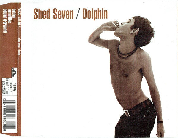 ・アーティスト Shed Seven ・タイトル Dolphin ・レーベル・型番 Polydor YORCD2,8559312 ・フォーマット CD ・コンディション(盤) 非常に良い(EX) ・コンディション(ジャケット) ・コンディション(帯) オビなし ・特記事項 【ケースにシール】 サンプル画像です。実際の商品の画像ではありません 商品写真はバーコード/カタログ番号に対応したサンプル画像ですので、お送りする商品の画像ではありません。帯やライナーなどの付属品は、特記事項に記載されている場合のみ含まれます。プロモやカラーレコードなどの仕様についても、該当する場合のみ特記事項に記載しています。 【ご購入前に必ずご確認ください】 ・本店サイト(www.recordcity.jp)とは価格、送料が違います ・本店サイト、その他支店のオーダーとは同梱発送できません ・注文確定後に別の注文を頂いた場合、注文同士の同梱は致しかねます。 ・別倉庫から発送しているため、店頭受け渡しは対応しておりません ・一部商品は他の通販サイトでも販売しているため、ご注文のタイミングによっては商品のご用意ができない場合がございます。 ・土日祝日はお休みです 金曜・祝前日9時以降のご連絡またはご入金は、返答または発送が週明け・祝日明けに順次対応となります。 ・ご購入後のキャンセル不可 ご購入後のキャンセルはいかなる理由においてもお受けできません。ご了承の上、ご購入くださいませ。 ・日本郵便(ゆうパック/ゆうメール)によるお届けになります。 ・中古品であることをご理解ください 当ストアでは中古商品を主に販売しております。中古品であることをご理解の上ご購入ください。また、一部商品はRecordCityオンラインストアで試聴可能です。 ・返品について お客様のご都合による返品は一切承っておりません。 表記の内容と実際の商品に相違がある場合、また針飛び等で返品・返金をご希望される場合は、商品の到着後1週間以内にご連絡ください。商品の返送をこちらで確認後、キャンセル・返金を行います。 コンディションVG以下の商品は返品できません。プレイに影響のない表面のこすれ傷、プレス起因のノイズ盤は返品の対象外です。 【コンディション表記】 ・ほぼ新品(M-)(Like New) 完全な新品。未使用。当店ではほぼ使用しません ・非常に良い(EX)(Excellent) 中古盤として美品な状態。わずかな経年を感じるものの傷みを感じさせない、当店基準で最高の状態 ・良い(VG+)(Very Good Plus) 丁寧に扱われた中古品で、軽い使用感がみられる。 ・可(VG)(Acceptable) 使い込まれた中古品で、「良い」よりもさらに使用感がみられる。 ・悪い(VG-)(Bad) 状態が悪いアイテム。使用の保障はなく、再生不可、針飛び、目立つノイズがあるかもしれない。状態によるクレーム不可。返品不可。 ・非常に悪い(G)(Very Bad) 「悪い」よりさらに状態が悪いアイテム。使用の保障はなく、再生不可、針飛び、目立つノイズがあるかもしれない。状態によるクレーム不可。返品不可。 ・ジャンク(Fair)(Junk/Fair) 割れている、反っている、水ダメージがある、カビ、ジャケットが分離している、ひどい書き込み、ひどい擦れなど最低の状態。使用の保障はなく、再生不可、針飛び、目立つノイズがあるかもしれない。状態によるクレーム不可。返品不可。 ・ジャンク(Poor)(Junk/Poor) 割れている、反っている、水ダメージがある、カビ、ジャケットが分離している、ひどい書き込み、ひどい擦れなど最低の状態。使用の保障はなく、再生不可、針飛び、目立つノイズがあるかもしれない。状態によるクレーム不可。返品不可。