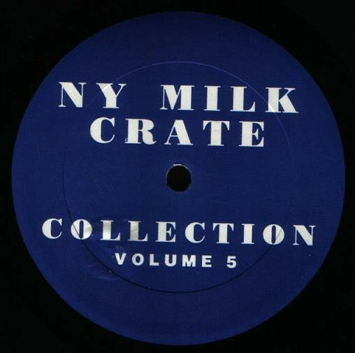 ・アーティスト Various ・タイトル Ny Milk Crate Collection Volume 5 ・レーベル・型番 NOT ON LABEL NY05 ・フォーマット 12インチレコード ・コンディション(盤) 良い (VG+) ・コンディション(ジャケット) プレインカバー（元ジャケット／カバー無し） ・コンディション(帯) オビなし ・特記事項 【盤に薄い跡】 サンプル画像です。実際の商品の画像ではありません 商品写真はバーコード/カタログ番号に対応したサンプル画像ですので、お送りする商品の画像ではありません。帯やライナーなどの付属品は、特記事項に記載されている場合のみ含まれます。プロモやカラーレコードなどの仕様についても、該当する場合のみ特記事項に記載しています。 【ご購入前に必ずご確認ください】 ・本店サイト(www.recordcity.jp)とは価格、送料が違います ・本店サイト、その他支店のオーダーとは同梱発送できません ・注文確定後に別の注文を頂いた場合、注文同士の同梱は致しかねます。 ・別倉庫から発送しているため、店頭受け渡しは対応しておりません ・一部商品は他の通販サイトでも販売しているため、ご注文のタイミングによっては商品のご用意ができない場合がございます。 ・土日祝日はお休みです 金曜・祝前日9時以降のご連絡またはご入金は、返答または発送が週明け・祝日明けに順次対応となります。 ・ご購入後のキャンセル不可 ご購入後のキャンセルはいかなる理由においてもお受けできません。ご了承の上、ご購入くださいませ。 ・日本郵便(ゆうパック/ゆうメール)によるお届けになります。 ・中古品であることをご理解ください 当ストアでは中古商品を主に販売しております。中古品であることをご理解の上ご購入ください。また、一部商品はRecordCityオンラインストアで試聴可能です。 ・返品について お客様のご都合による返品は一切承っておりません。 表記の内容と実際の商品に相違がある場合、また針飛び等で返品・返金をご希望される場合は、商品の到着後1週間以内にご連絡ください。商品の返送をこちらで確認後、キャンセル・返金を行います。 コンディションVG以下の商品は返品できません。プレイに影響のない表面のこすれ傷、プレス起因のノイズ盤は返品の対象外です。 【コンディション表記】 ・ほぼ新品(M-)(Like New) 完全な新品。未使用。当店ではほぼ使用しません ・非常に良い(EX)(Excellent) 中古盤として美品な状態。わずかな経年を感じるものの傷みを感じさせない、当店基準で最高の状態 ・良い(VG+)(Very Good Plus) 丁寧に扱われた中古品で、軽い使用感がみられる。 ・可(VG)(Acceptable) 使い込まれた中古品で、「良い」よりもさらに使用感がみられる。 ・悪い(VG-)(Bad) 状態が悪いアイテム。使用の保障はなく、再生不可、針飛び、目立つノイズがあるかもしれない。状態によるクレーム不可。返品不可。 ・非常に悪い(G)(Very Bad) 「悪い」よりさらに状態が悪いアイテム。使用の保障はなく、再生不可、針飛び、目立つノイズがあるかもしれない。状態によるクレーム不可。返品不可。 ・ジャンク(Fair)(Junk/Fair) 割れている、反っている、水ダメージがある、カビ、ジャケットが分離している、ひどい書き込み、ひどい擦れなど最低の状態。使用の保障はなく、再生不可、針飛び、目立つノイズがあるかもしれない。状態によるクレーム不可。返品不可。 ・ジャンク(Poor)(Junk/Poor) 割れている、反っている、水ダメージがある、カビ、ジャケットが分離している、ひどい書き込み、ひどい擦れなど最低の状態。使用の保障はなく、再生不可、針飛び、目立つノイズがあるかもしれない。状態によるクレーム不可。返品不可。