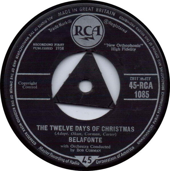 ・アーティスト Harry Belafonte, Bob Corman's Orchestra ・タイトル The Twelve Days Of Christmas ・レーベル・型番 RCA 45RCA1085 ・フォーマット 7インチレコード ・コンディション(盤) 良い (VG+) ・コンディション(ジャケット) プレインカバー（元ジャケット／カバー無し） ・コンディション(帯) オビなし ・特記事項 【レーベルにシール付着】 サンプル画像です。実際の商品の画像ではありません 商品写真はバーコード/カタログ番号に対応したサンプル画像ですので、お送りする商品の画像ではありません。帯やライナーなどの付属品は、特記事項に記載されている場合のみ含まれます。プロモやカラーレコードなどの仕様についても、該当する場合のみ特記事項に記載しています。 【ご購入前に必ずご確認ください】 ・本店サイト(www.recordcity.jp)とは価格、送料が違います ・本店サイト、その他支店のオーダーとは同梱発送できません ・注文確定後に別の注文を頂いた場合、注文同士の同梱は致しかねます。 ・別倉庫から発送しているため、店頭受け渡しは対応しておりません ・一部商品は他の通販サイトでも販売しているため、ご注文のタイミングによっては商品のご用意ができない場合がございます。 ・土日祝日はお休みです 金曜・祝前日9時以降のご連絡またはご入金は、返答または発送が週明け・祝日明けに順次対応となります。 ・ご購入後のキャンセル不可 ご購入後のキャンセルはいかなる理由においてもお受けできません。ご了承の上、ご購入くださいませ。 ・日本郵便(ゆうパック/ゆうメール)によるお届けになります。 ・中古品であることをご理解ください 当ストアでは中古商品を主に販売しております。中古品であることをご理解の上ご購入ください。また、一部商品はRecordCityオンラインストアで試聴可能です。 ・返品について お客様のご都合による返品は一切承っておりません。 表記の内容と実際の商品に相違がある場合、また針飛び等で返品・返金をご希望される場合は、商品の到着後1週間以内にご連絡ください。商品の返送をこちらで確認後、キャンセル・返金を行います。 コンディションVG以下の商品は返品できません。プレイに影響のない表面のこすれ傷、プレス起因のノイズ盤は返品の対象外です。 【コンディション表記】 ・ほぼ新品(M-)(Like New) 完全な新品。未使用。当店ではほぼ使用しません ・非常に良い(EX)(Excellent) 中古盤として美品な状態。わずかな経年を感じるものの傷みを感じさせない、当店基準で最高の状態 ・良い(VG+)(Very Good Plus) 丁寧に扱われた中古品で、軽い使用感がみられる。 ・可(VG)(Acceptable) 使い込まれた中古品で、「良い」よりもさらに使用感がみられる。 ・悪い(VG-)(Bad) 状態が悪いアイテム。使用の保障はなく、再生不可、針飛び、目立つノイズがあるかもしれない。状態によるクレーム不可。返品不可。 ・非常に悪い(G)(Very Bad) 「悪い」よりさらに状態が悪いアイテム。使用の保障はなく、再生不可、針飛び、目立つノイズがあるかもしれない。状態によるクレーム不可。返品不可。 ・ジャンク(Fair)(Junk/Fair) 割れている、反っている、水ダメージがある、カビ、ジャケットが分離している、ひどい書き込み、ひどい擦れなど最低の状態。使用の保障はなく、再生不可、針飛び、目立つノイズがあるかもしれない。状態によるクレーム不可。返品不可。 ・ジャンク(Poor)(Junk/Poor) 割れている、反っている、水ダメージがある、カビ、ジャケットが分離している、ひどい書き込み、ひどい擦れなど最低の状態。使用の保障はなく、再生不可、針飛び、目立つノイズがあるかもしれない。状態によるクレーム不可。返品不可。