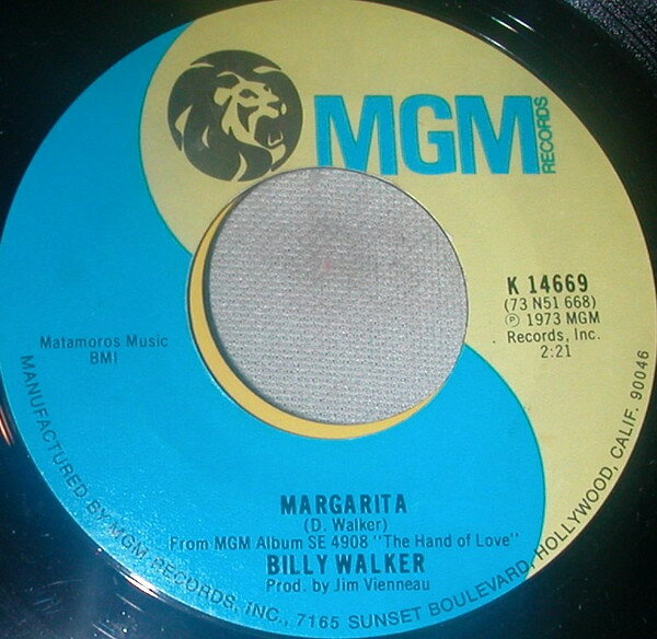 ・アーティスト Billy Walker ・タイトル Margarita ・レーベル・型番 MGM Records K14669 ・フォーマット 7インチレコード ・コンディション(盤) 良い (VG+) ・コンディション(ジャケット) プレインカバー（元ジャケット／カバー無し） ・コンディション(帯) オビなし ・特記事項 【盤汚れ】 サンプル画像です。実際の商品の画像ではありません 商品写真はバーコード/カタログ番号に対応したサンプル画像ですので、お送りする商品の画像ではありません。帯やライナーなどの付属品は、特記事項に記載されている場合のみ含まれます。プロモやカラーレコードなどの仕様についても、該当する場合のみ特記事項に記載しています。 【ご購入前に必ずご確認ください】 ・本店サイト(www.recordcity.jp)とは価格、送料が違います ・本店サイト、その他支店のオーダーとは同梱発送できません ・注文確定後に別の注文を頂いた場合、注文同士の同梱は致しかねます。 ・別倉庫から発送しているため、店頭受け渡しは対応しておりません ・一部商品は他の通販サイトでも販売しているため、ご注文のタイミングによっては商品のご用意ができない場合がございます。 ・土日祝日はお休みです 金曜・祝前日9時以降のご連絡またはご入金は、返答または発送が週明け・祝日明けに順次対応となります。 ・ご購入後のキャンセル不可 ご購入後のキャンセルはいかなる理由においてもお受けできません。ご了承の上、ご購入くださいませ。 ・日本郵便(ゆうパック/ゆうメール)によるお届けになります。 ・中古品であることをご理解ください 当ストアでは中古商品を主に販売しております。中古品であることをご理解の上ご購入ください。また、一部商品はRecordCityオンラインストアで試聴可能です。 ・返品について お客様のご都合による返品は一切承っておりません。 表記の内容と実際の商品に相違がある場合、また針飛び等で返品・返金をご希望される場合は、商品の到着後1週間以内にご連絡ください。商品の返送をこちらで確認後、キャンセル・返金を行います。 コンディションVG以下の商品は返品できません。プレイに影響のない表面のこすれ傷、プレス起因のノイズ盤は返品の対象外です。 【コンディション表記】 ・ほぼ新品(M-)(Like New) 完全な新品。未使用。当店ではほぼ使用しません ・非常に良い(EX)(Excellent) 中古盤として美品な状態。わずかな経年を感じるものの傷みを感じさせない、当店基準で最高の状態 ・良い(VG+)(Very Good Plus) 丁寧に扱われた中古品で、軽い使用感がみられる。 ・可(VG)(Acceptable) 使い込まれた中古品で、「良い」よりもさらに使用感がみられる。 ・悪い(VG-)(Bad) 状態が悪いアイテム。使用の保障はなく、再生不可、針飛び、目立つノイズがあるかもしれない。状態によるクレーム不可。返品不可。 ・非常に悪い(G)(Very Bad) 「悪い」よりさらに状態が悪いアイテム。使用の保障はなく、再生不可、針飛び、目立つノイズがあるかもしれない。状態によるクレーム不可。返品不可。 ・ジャンク(Fair)(Junk/Fair) 割れている、反っている、水ダメージがある、カビ、ジャケットが分離している、ひどい書き込み、ひどい擦れなど最低の状態。使用の保障はなく、再生不可、針飛び、目立つノイズがあるかもしれない。状態によるクレーム不可。返品不可。 ・ジャンク(Poor)(Junk/Poor) 割れている、反っている、水ダメージがある、カビ、ジャケットが分離している、ひどい書き込み、ひどい擦れなど最低の状態。使用の保障はなく、再生不可、針飛び、目立つノイズがあるかもしれない。状態によるクレーム不可。返品不可。